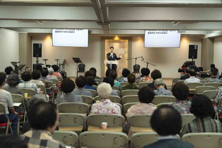 YTo1ODp7czo4OiJGaWxlTmFtZSI7czo0MDoiZDJmN2Q4ZmQtZTY5OS00YzljLWI4NGUtOTVlNmZjNTM2MDZkLmpwZyI7czoxMjoiRmlsZURhdGVUaW1lIjtpOjE3NTg1OTU5NTM7czo4OiJGaWxlU2l6ZSI7aToxMTY0MDM7czo4OiJGaWxlVHlwZSI7aToyO3M6ODoiTWltZVR5cGUiO3M6MTA6ImltYWdlL2pwZWciO3M6MTM6IlNlY3Rpb25zRm91bmQiO3M6MzA6IkFOWV9UQUcsIElGRDAsIFRIVU1CTkFJTCwgRVhJRiI7czo4OiJDT01QVVRFRCI7YTo5OntzOjQ6Imh0bWwiO3M6MjY6IndpZHRoPSIxNzUyIiBoZWlnaHQ9IjExNjgiIjtzOjY6IkhlaWdodCI7aToxMTY4O3M6NToiV2lkdGgiO2k6MTc1MjtzOjc6IklzQ29sb3IiO2k6MTtzOjE3OiJCeXRlT3JkZXJNb3Rvcm9sYSI7aTowO3M6MTU6IkFwZXJ0dXJlRk51bWJlciI7czo1OiJmLzMuMiI7czo5OiJDb3B5cmlnaHQiO3M6NDoiWUFCQyI7czoxODoiVGh1bWJuYWlsLkZpbGVUeXBlIjtpOjI7czoxODoiVGh1bWJuYWlsLk1pbWVUeXBlIjtzOjEwOiJpbWFnZS9qcGVnIjt9czo0OiJNYWtlIjtzOjQ6IlNPTlkiO3M6NToiTW9kZWwiO3M6ODoiSUxDRS03TTQiO3M6MTE6IlhSZXNvbHV0aW9uIjtzOjU6IjI0MC8xIjtzOjExOiJZUmVzb2x1dGlvbiI7czo1OiIyNDAvMSI7czoxNDoiUmVzb2x1dGlvblVuaXQiO2k6MjtzOjg6IlNvZnR3YXJlIjtzOjUyOiJBZG9iZSBQaG90b3Nob3AgTGlnaHRyb29tIENsYXNzaWMgMTQuMS4xIChNYWNpbnRvc2gpIjtzOjg6IkRhdGVUaW1lIjtzOjE5OiIyMDI1OjA5OjIzIDExOjUwOjE1IjtzOjY6IkFydGlzdCI7czo3OiJZQUJDX1NHIjtzOjk6IkNvcHlyaWdodCI7czo0OiJZQUJDIjtzOjE2OiJFeGlmX0lGRF9Qb2ludGVyIjtpOjI1NDtzOjk6IlRIVU1CTkFJTCI7YTo2OntzOjExOiJDb21wcmVzc2lvbiI7aTo2O3M6MTE6IlhSZXNvbHV0aW9uIjtzOjQ6IjcyLzEiO3M6MTE6IllSZXNvbHV0aW9uIjtzOjQ6IjcyLzEiO3M6MTQ6IlJlc29sdXRpb25Vbml0IjtpOjI7czoyMToiSlBFR0ludGVyY2hhbmdlRm9ybWF0IjtpOjEwNDA7czoyNzoiSlBFR0ludGVyY2hhbmdlRm9ybWF0TGVuZ3RoIjtpOjE2Mjk0O31zOjEyOiJFeHBvc3VyZVRpbWUiO3M6NToiMS8xMDAiO3M6NzoiRk51bWJlciI7czo1OiIzMi8xMCI7czoxNToiRXhwb3N1cmVQcm9ncmFtIjtpOjE7czoxNToiSVNPU3BlZWRSYXRpbmdzIjtpOjIwMDtzOjE5OiJVbmRlZmluZWRUYWc6MHg4ODMwIjtpOjI7czoxOToiVW5kZWZpbmVkVGFnOjB4ODgzMiI7aToyMDA7czoxMToiRXhpZlZlcnNpb24iO3M6NDoiMDIzMiI7czoxNjoiRGF0ZVRpbWVPcmlnaW5hbCI7czoxOToiMjAyNTowOToxOSAxMDoxNjoxNiI7czoxNzoiRGF0ZVRpbWVEaWdpdGl6ZWQiO3M6MTk6IjIwMjU6MDk6MTkgMTA6MTY6MTYiO3M6MTk6IlVuZGVmaW5lZFRhZzoweDkwMTAiO3M6NjoiKzA5OjAwIjtzOjE5OiJVbmRlZmluZWRUYWc6MHg5MDExIjtzOjY6IiswOTowMCI7czoxOToiVW5kZWZpbmVkVGFnOjB4OTAxMiI7czo2OiIrMDk6MDAiO3M6MTc6IlNodXR0ZXJTcGVlZFZhbHVlIjtzOjE1OiI2NjQzODU2LzEwMDAwMDAiO3M6MTM6IkFwZXJ0dXJlVmFsdWUiO3M6MTU6IjMzNTYxNDQvMTAwMDAwMCI7czoxNToiQnJpZ2h0bmVzc1ZhbHVlIjtzOjk6IjYxNzQvMjU2MCI7czoxNzoiRXhwb3N1cmVCaWFzVmFsdWUiO3M6NDoiMC8xMCI7czoxNjoiTWF4QXBlcnR1cmVWYWx1ZSI7czo3OiI3NjAvMjU2IjtzOjEyOiJNZXRlcmluZ01vZGUiO2k6NTtzOjExOiJMaWdodFNvdXJjZSI7aToyNTU7czo1OiJGbGFzaCI7aToxMztzOjExOiJGb2NhbExlbmd0aCI7czo2OiI0ODAvMTAiO3M6MTg6IlN1YlNlY1RpbWVPcmlnaW5hbCI7czozOiIyNzQiO3M6MTk6IlN1YlNlY1RpbWVEaWdpdGl6ZWQiO3M6MzoiMjc0IjtzOjEwOiJDb2xvclNwYWNlIjtpOjY1NTM1O3M6MjE6IkZvY2FsUGxhbmVYUmVzb2x1dGlvbiI7czoxNDoiNjQ0NDkzMzkvMzI3NjgiO3M6MjE6IkZvY2FsUGxhbmVZUmVzb2x1dGlvbiI7czoxNDoiNjQ0NDkzMzkvMzI3NjgiO3M6MjQ6IkZvY2FsUGxhbmVSZXNvbHV0aW9uVW5pdCI7aTozO3M6MTA6IkZpbGVTb3VyY2UiO3M6MToiAyI7czo5OiJTY2VuZVR5cGUiO3M6MToiASI7czoxNDoiQ3VzdG9tUmVuZGVyZWQiO2k6MDtzOjEyOiJFeHBvc3VyZU1vZGUiO2k6MTtzOjEyOiJXaGl0ZUJhbGFuY2UiO2k6MTtzOjE2OiJEaWdpdGFsWm9vbVJhdGlvIjtzOjU6IjE2LzE2IjtzOjIxOiJGb2NhbExlbmd0aEluMzVtbUZpbG0iO2k6NDg7czoxNjoiU2NlbmVDYXB0dXJlVHlwZSI7aTowO3M6ODoiQ29udHJhc3QiO2k6MDtzOjEwOiJTYXR1cmF0aW9uIjtpOjA7czo5OiJTaGFycG5lc3MiO2k6MDtzOjE5OiJVbmRlZmluZWRUYWc6MHhBNDMyIjthOjQ6e2k6MDtzOjY6IjI0MC8xMCI7aToxO3M6NjoiNzAwLzEwIjtpOjI7czo1OiIyOC8xMCI7aTozO3M6NToiMjgvMTAiO31zOjE5OiJVbmRlZmluZWRUYWc6MHhBNDM0IjtzOjIxOiJGRSAyNC03MG1tIEYyLjggR00gSUkiO30=