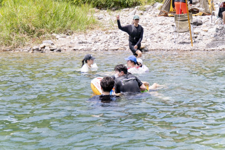 YTo1NDp7czo4OiJGaWxlTmFtZSI7czo0MDoiZjc2Y2NhZmUtMzQ1MS00YWUyLWI0ZGUtZjc4NTBmZDA5YTllLmpwZyI7czoxMjoiRmlsZURhdGVUaW1lIjtpOjE3NTM3NjYwODM7czo4OiJGaWxlU2l6ZSI7aToxODIyNTA1O3M6ODoiRmlsZVR5cGUiO2k6MjtzOjg6Ik1pbWVUeXBlIjtzOjEwOiJpbWFnZS9qcGVnIjtzOjEzOiJTZWN0aW9uc0ZvdW5kIjtzOjMwOiJBTllfVEFHLCBJRkQwLCBUSFVNQk5BSUwsIEVYSUYiO3M6ODoiQ09NUFVURUQiO2E6ODp7czo0OiJodG1sIjtzOjI2OiJ3aWR0aD0iMTUwMCIgaGVpZ2h0PSIxMDAwIiI7czo2OiJIZWlnaHQiO2k6MTAwMDtzOjU6IldpZHRoIjtpOjE1MDA7czo3OiJJc0NvbG9yIjtpOjE7czoxNzoiQnl0ZU9yZGVyTW90b3JvbGEiO2k6MDtzOjE1OiJBcGVydHVyZUZOdW1iZXIiO3M6NToiZi80LjAiO3M6MTg6IlRodW1ibmFpbC5GaWxlVHlwZSI7aToyO3M6MTg6IlRodW1ibmFpbC5NaW1lVHlwZSI7czoxMDoiaW1hZ2UvanBlZyI7fXM6NDoiTWFrZSI7czo0OiJTT05ZIjtzOjU6Ik1vZGVsIjtzOjk6IklMQ0UtNjUwMCI7czoxMToiWFJlc29sdXRpb24iO3M6NToiMjQwLzEiO3M6MTE6IllSZXNvbHV0aW9uIjtzOjU6IjI0MC8xIjtzOjE0OiJSZXNvbHV0aW9uVW5pdCI7aToyO3M6ODoiU29mdHdhcmUiO3M6NTA6IkFkb2JlIFBob3Rvc2hvcCBMaWdodHJvb20gQ2xhc3NpYyAxNC40IChNYWNpbnRvc2gpIjtzOjg6IkRhdGVUaW1lIjtzOjE5OiIyMDI1OjA3OjI5IDE0OjE0OjE5IjtzOjE2OiJFeGlmX0lGRF9Qb2ludGVyIjtpOjIxNDtzOjk6IlRIVU1CTkFJTCI7YTo2OntzOjExOiJDb21wcmVzc2lvbiI7aTo2O3M6MTE6IlhSZXNvbHV0aW9uIjtzOjQ6IjcyLzEiO3M6MTE6IllSZXNvbHV0aW9uIjtzOjQ6IjcyLzEiO3M6MTQ6IlJlc29sdXRpb25Vbml0IjtpOjI7czoyMToiSlBFR0ludGVyY2hhbmdlRm9ybWF0IjtpOjk3ODtzOjI3OiJKUEVHSW50ZXJjaGFuZ2VGb3JtYXRMZW5ndGgiO2k6MjA0NzE7fXM6MTI6IkV4cG9zdXJlVGltZSI7czo2OiIxLzEyNTAiO3M6NzoiRk51bWJlciI7czozOiI0LzEiO3M6MTU6IkV4cG9zdXJlUHJvZ3JhbSI7aToxO3M6MTU6IklTT1NwZWVkUmF0aW5ncyI7aToxMjU7czoxOToiVW5kZWZpbmVkVGFnOjB4ODgzMCI7aToyO3M6MTk6IlVuZGVmaW5lZFRhZzoweDg4MzIiO2k6MTI1O3M6MTE6IkV4aWZWZXJzaW9uIjtzOjQ6IjAyMzEiO3M6MTY6IkRhdGVUaW1lT3JpZ2luYWwiO3M6MTk6IjIwMjU6MDc6MjYgMTE6NDk6NDciO3M6MTc6IkRhdGVUaW1lRGlnaXRpemVkIjtzOjE5OiIyMDI1OjA3OjI2IDExOjQ5OjQ3IjtzOjE5OiJVbmRlZmluZWRUYWc6MHg5MDEwIjtzOjY6IiswOTowMCI7czoxOToiVW5kZWZpbmVkVGFnOjB4OTAxMSI7czo2OiIrMTA6MDAiO3M6MTk6IlVuZGVmaW5lZFRhZzoweDkwMTIiO3M6NjoiKzEwOjAwIjtzOjE3OiJTaHV0dGVyU3BlZWRWYWx1ZSI7czoxNjoiMTAyODc3MTIvMTAwMDAwMCI7czoxMzoiQXBlcnR1cmVWYWx1ZSI7czozOiI0LzEiO3M6MTU6IkJyaWdodG5lc3NWYWx1ZSI7czoxMDoiMjM1NzQvMjU2MCI7czoxNzoiRXhwb3N1cmVCaWFzVmFsdWUiO3M6NDoiMC8xMCI7czoxNjoiTWF4QXBlcnR1cmVWYWx1ZSI7czo4OiIxMDI0LzI1NiI7czoxMjoiTWV0ZXJpbmdNb2RlIjtpOjU7czoxMToiTGlnaHRTb3VyY2UiO2k6MDtzOjU6IkZsYXNoIjtpOjE2O3M6MTE6IkZvY2FsTGVuZ3RoIjtzOjY6IjYxMC8xMCI7czoxMDoiQ29sb3JTcGFjZSI7aTo2NTUzNTtzOjIxOiJGb2NhbFBsYW5lWFJlc29sdXRpb24iO3M6MTQ6IjgzNjYyOTc5LzMyNzY4IjtzOjIxOiJGb2NhbFBsYW5lWVJlc29sdXRpb24iO3M6MTQ6IjgzNjYyOTc5LzMyNzY4IjtzOjI0OiJGb2NhbFBsYW5lUmVzb2x1dGlvblVuaXQiO2k6MztzOjEwOiJGaWxlU291cmNlIjtzOjE6IgMiO3M6OToiU2NlbmVUeXBlIjtzOjE6IgEiO3M6MTQ6IkN1c3RvbVJlbmRlcmVkIjtpOjA7czoxMjoiRXhwb3N1cmVNb2RlIjtpOjE7czoxMjoiV2hpdGVCYWxhbmNlIjtpOjA7czoxNjoiRGlnaXRhbFpvb21SYXRpbyI7czo1OiIxNi8xNiI7czoyMToiRm9jYWxMZW5ndGhJbjM1bW1GaWxtIjtpOjkxO3M6MTY6IlNjZW5lQ2FwdHVyZVR5cGUiO2k6MDtzOjg6IkNvbnRyYXN0IjtpOjA7czoxMDoiU2F0dXJhdGlvbiI7aTowO3M6OToiU2hhcnBuZXNzIjtpOjA7czoxOToiVW5kZWZpbmVkVGFnOjB4QTQzMiI7YTo0OntpOjA7czo2OiIxODAvMTAiO2k6MTtzOjc6IjEwNTAvMTAiO2k6MjtzOjU6IjQwLzEwIjtpOjM7czo1OiI0MC8xMCI7fXM6MTk6IlVuZGVmaW5lZFRhZzoweEE0MzQiO3M6MjI6IkUgUFogMTgtMTA1bW0gRjQgRyBPU1MiO30=