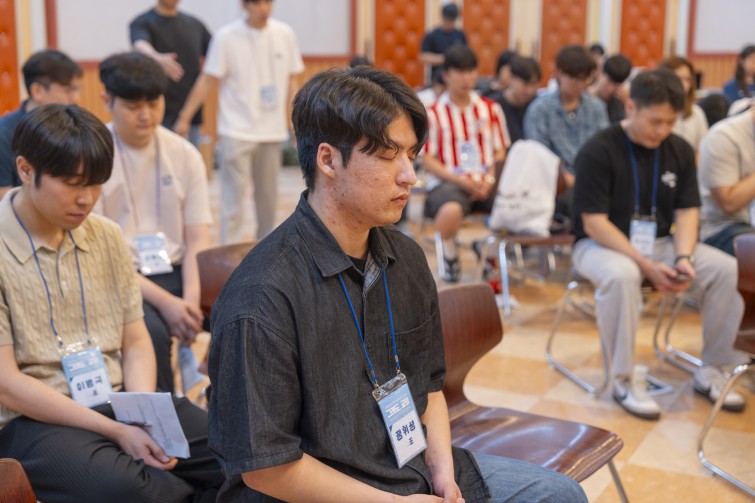 YTo1ODp7czo4OiJGaWxlTmFtZSI7czo0MDoiZmFhMmMxZmItY2VkNS00MjRjLTg4NTktOGEyNTY3MTFlNjczLmpwZyI7czoxMjoiRmlsZURhdGVUaW1lIjtpOjE3NTEzMzQwMTY7czo4OiJGaWxlU2l6ZSI7aToxMjUxOTc5O3M6ODoiRmlsZVR5cGUiO2k6MjtzOjg6Ik1pbWVUeXBlIjtzOjEwOiJpbWFnZS9qcGVnIjtzOjEzOiJTZWN0aW9uc0ZvdW5kIjtzOjMwOiJBTllfVEFHLCBJRkQwLCBUSFVNQk5BSUwsIEVYSUYiO3M6ODoiQ09NUFVURUQiO2E6OTp7czo0OiJodG1sIjtzOjI2OiJ3aWR0aD0iMTc1MiIgaGVpZ2h0PSIxMTY4IiI7czo2OiJIZWlnaHQiO2k6MTE2ODtzOjU6IldpZHRoIjtpOjE3NTI7czo3OiJJc0NvbG9yIjtpOjE7czoxNzoiQnl0ZU9yZGVyTW90b3JvbGEiO2k6MDtzOjE1OiJBcGVydHVyZUZOdW1iZXIiO3M6NToiZi8yLjgiO3M6OToiQ29weXJpZ2h0IjtzOjQ6IllBQkMiO3M6MTg6IlRodW1ibmFpbC5GaWxlVHlwZSI7aToyO3M6MTg6IlRodW1ibmFpbC5NaW1lVHlwZSI7czoxMDoiaW1hZ2UvanBlZyI7fXM6NDoiTWFrZSI7czo0OiJTT05ZIjtzOjU6Ik1vZGVsIjtzOjg6IklMQ0UtN000IjtzOjExOiJYUmVzb2x1dGlvbiI7czo1OiIyNDAvMSI7czoxMToiWVJlc29sdXRpb24iO3M6NToiMjQwLzEiO3M6MTQ6IlJlc29sdXRpb25Vbml0IjtpOjI7czo4OiJTb2Z0d2FyZSI7czo1MDoiQWRvYmUgUGhvdG9zaG9wIExpZ2h0cm9vbSBDbGFzc2ljIDE0LjQgKE1hY2ludG9zaCkiO3M6ODoiRGF0ZVRpbWUiO3M6MTk6IjIwMjU6MDc6MDEgMTA6MzE6MDYiO3M6NjoiQXJ0aXN0IjtzOjc6IllBQkNfU0ciO3M6OToiQ29weXJpZ2h0IjtzOjQ6IllBQkMiO3M6MTY6IkV4aWZfSUZEX1BvaW50ZXIiO2k6MjUyO3M6OToiVEhVTUJOQUlMIjthOjY6e3M6MTE6IkNvbXByZXNzaW9uIjtpOjY7czoxMToiWFJlc29sdXRpb24iO3M6NDoiNzIvMSI7czoxMToiWVJlc29sdXRpb24iO3M6NDoiNzIvMSI7czoxNDoiUmVzb2x1dGlvblVuaXQiO2k6MjtzOjIxOiJKUEVHSW50ZXJjaGFuZ2VGb3JtYXQiO2k6MTAzODtzOjI3OiJKUEVHSW50ZXJjaGFuZ2VGb3JtYXRMZW5ndGgiO2k6MTgyOTc7fXM6MTI6IkV4cG9zdXJlVGltZSI7czo0OiIxLzYwIjtzOjc6IkZOdW1iZXIiO3M6NToiMjgvMTAiO3M6MTU6IkV4cG9zdXJlUHJvZ3JhbSI7aToxO3M6MTU6IklTT1NwZWVkUmF0aW5ncyI7aTo1MDA7czoxOToiVW5kZWZpbmVkVGFnOjB4ODgzMCI7aToyO3M6MTk6IlVuZGVmaW5lZFRhZzoweDg4MzIiO2k6NTAwO3M6MTE6IkV4aWZWZXJzaW9uIjtzOjQ6IjAyMzIiO3M6MTY6IkRhdGVUaW1lT3JpZ2luYWwiO3M6MTk6IjIwMjU6MDY6MjggMTg6MzM6MzMiO3M6MTc6IkRhdGVUaW1lRGlnaXRpemVkIjtzOjE5OiIyMDI1OjA2OjI4IDE4OjMzOjMzIjtzOjE5OiJVbmRlZmluZWRUYWc6MHg5MDEwIjtzOjY6IiswOTowMCI7czoxOToiVW5kZWZpbmVkVGFnOjB4OTAxMSI7czo2OiIrMDk6MDAiO3M6MTk6IlVuZGVmaW5lZFRhZzoweDkwMTIiO3M6NjoiKzA5OjAwIjtzOjE3OiJTaHV0dGVyU3BlZWRWYWx1ZSI7czoxNToiNTkwNjg5MS8xMDAwMDAwIjtzOjEzOiJBcGVydHVyZVZhbHVlIjtzOjE1OiIyOTcwODU0LzEwMDAwMDAiO3M6MTU6IkJyaWdodG5lc3NWYWx1ZSI7czo5OiIyNjM0LzI1NjAiO3M6MTc6IkV4cG9zdXJlQmlhc1ZhbHVlIjtzOjQ6IjAvMTAiO3M6MTY6Ik1heEFwZXJ0dXJlVmFsdWUiO3M6NzoiNzYwLzI1NiI7czoxMjoiTWV0ZXJpbmdNb2RlIjtpOjU7czoxMToiTGlnaHRTb3VyY2UiO2k6MDtzOjU6IkZsYXNoIjtpOjE2O3M6MTE6IkZvY2FsTGVuZ3RoIjtzOjY6IjUwMC8xMCI7czoxODoiU3ViU2VjVGltZU9yaWdpbmFsIjtzOjM6Ijc5MSI7czoxOToiU3ViU2VjVGltZURpZ2l0aXplZCI7czozOiI3OTEiO3M6MTA6IkNvbG9yU3BhY2UiO2k6NjU1MzU7czoyMToiRm9jYWxQbGFuZVhSZXNvbHV0aW9uIjtzOjE0OiI2NDQ0OTMzOS8zMjc2OCI7czoyMToiRm9jYWxQbGFuZVlSZXNvbHV0aW9uIjtzOjE0OiI2NDQ0OTMzOS8zMjc2OCI7czoyNDoiRm9jYWxQbGFuZVJlc29sdXRpb25Vbml0IjtpOjM7czoxMDoiRmlsZVNvdXJjZSI7czoxOiIDIjtzOjk6IlNjZW5lVHlwZSI7czoxOiIBIjtzOjE0OiJDdXN0b21SZW5kZXJlZCI7aTowO3M6MTI6IkV4cG9zdXJlTW9kZSI7aToxO3M6MTI6IldoaXRlQmFsYW5jZSI7aToxO3M6MTY6IkRpZ2l0YWxab29tUmF0aW8iO3M6NToiMTYvMTYiO3M6MjE6IkZvY2FsTGVuZ3RoSW4zNW1tRmlsbSI7aTo1MDtzOjE2OiJTY2VuZUNhcHR1cmVUeXBlIjtpOjA7czo4OiJDb250cmFzdCI7aTowO3M6MTA6IlNhdHVyYXRpb24iO2k6MDtzOjk6IlNoYXJwbmVzcyI7aTowO3M6MTk6IlVuZGVmaW5lZFRhZzoweEE0MzIiO2E6NDp7aTowO3M6NjoiMjQwLzEwIjtpOjE7czo2OiI3MDAvMTAiO2k6MjtzOjU6IjI4LzEwIjtpOjM7czo1OiIyOC8xMCI7fXM6MTk6IlVuZGVmaW5lZFRhZzoweEE0MzQiO3M6MjE6IkZFIDI0LTcwbW0gRjIuOCBHTSBJSSI7fQ==