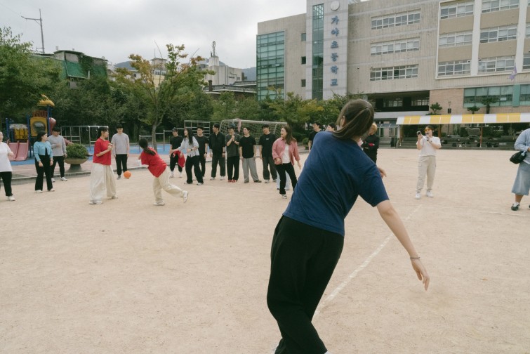 YTo1NDp7czo4OiJGaWxlTmFtZSI7czo0MDoiMTBjMzJjZTEtMjIzNi00YjM1LTkxYTAtNjFiNDk1OWM2YzY1LmpwZyI7czoxMjoiRmlsZURhdGVUaW1lIjtpOjE3NjA1MTQyNzE7czo4OiJGaWxlU2l6ZSI7aToxOTUwMDM4O3M6ODoiRmlsZVR5cGUiO2k6MjtzOjg6Ik1pbWVUeXBlIjtzOjEwOiJpbWFnZS9qcGVnIjtzOjEzOiJTZWN0aW9uc0ZvdW5kIjtzOjMwOiJBTllfVEFHLCBJRkQwLCBUSFVNQk5BSUwsIEVYSUYiO3M6ODoiQ09NUFVURUQiO2E6ODp7czo0OiJodG1sIjtzOjI2OiJ3aWR0aD0iMTk4OCIgaGVpZ2h0PSIxMzI2IiI7czo2OiJIZWlnaHQiO2k6MTMyNjtzOjU6IldpZHRoIjtpOjE5ODg7czo3OiJJc0NvbG9yIjtpOjE7czoxNzoiQnl0ZU9yZGVyTW90b3JvbGEiO2k6MDtzOjE1OiJBcGVydHVyZUZOdW1iZXIiO3M6NjoiZi8yMi4wIjtzOjE4OiJUaHVtYm5haWwuRmlsZVR5cGUiO2k6MjtzOjE4OiJUaHVtYm5haWwuTWltZVR5cGUiO3M6MTA6ImltYWdlL2pwZWciO31zOjQ6Ik1ha2UiO3M6NDoiU09OWSI7czo1OiJNb2RlbCI7czo5OiJJTENFLTdSTTMiO3M6MTE6IlhSZXNvbHV0aW9uIjtzOjU6IjI0MC8xIjtzOjExOiJZUmVzb2x1dGlvbiI7czo1OiIyNDAvMSI7czoxNDoiUmVzb2x1dGlvblVuaXQiO2k6MjtzOjg6IlNvZnR3YXJlIjtzOjUyOiJBZG9iZSBQaG90b3Nob3AgTGlnaHRyb29tIENsYXNzaWMgMTQuNS4xIChNYWNpbnRvc2gpIjtzOjg6IkRhdGVUaW1lIjtzOjE5OiIyMDI1OjEwOjEzIDEzOjMyOjA0IjtzOjE2OiJFeGlmX0lGRF9Qb2ludGVyIjtpOjIxNjtzOjk6IlRIVU1CTkFJTCI7YTo2OntzOjExOiJDb21wcmVzc2lvbiI7aTo2O3M6MTE6IlhSZXNvbHV0aW9uIjtzOjQ6IjcyLzEiO3M6MTE6IllSZXNvbHV0aW9uIjtzOjQ6IjcyLzEiO3M6MTQ6IlJlc29sdXRpb25Vbml0IjtpOjI7czoyMToiSlBFR0ludGVyY2hhbmdlRm9ybWF0IjtpOjk3ODtzOjI3OiJKUEVHSW50ZXJjaGFuZ2VGb3JtYXRMZW5ndGgiO2k6MTMzNTE7fXM6MTI6IkV4cG9zdXJlVGltZSI7czo2OiIxLzE2MDAiO3M6NzoiRk51bWJlciI7czo0OiIyMi8xIjtzOjE1OiJFeHBvc3VyZVByb2dyYW0iO2k6MTtzOjE1OiJJU09TcGVlZFJhdGluZ3MiO2k6ODAwMDtzOjE5OiJVbmRlZmluZWRUYWc6MHg4ODMwIjtpOjI7czoxOToiVW5kZWZpbmVkVGFnOjB4ODgzMiI7aTo4MDAwO3M6MTE6IkV4aWZWZXJzaW9uIjtzOjQ6IjAyMzEiO3M6MTY6IkRhdGVUaW1lT3JpZ2luYWwiO3M6MTk6IjIwMjU6MTA6MTIgMTQ6Mzg6NDgiO3M6MTc6IkRhdGVUaW1lRGlnaXRpemVkIjtzOjE5OiIyMDI1OjEwOjEyIDE0OjM4OjQ4IjtzOjE5OiJVbmRlZmluZWRUYWc6MHg5MDEwIjtzOjY6IiswOTowMCI7czoxOToiVW5kZWZpbmVkVGFnOjB4OTAxMSI7czo2OiIrMDk6MDAiO3M6MTk6IlVuZGVmaW5lZFRhZzoweDkwMTIiO3M6NjoiKzA5OjAwIjtzOjE3OiJTaHV0dGVyU3BlZWRWYWx1ZSI7czoxNjoiMTA2NDM4NTYvMTAwMDAwMCI7czoxMzoiQXBlcnR1cmVWYWx1ZSI7czoxNToiODkxODg2My8xMDAwMDAwIjtzOjE1OiJCcmlnaHRuZXNzVmFsdWUiO3M6MTA6IjIzNzA0LzI1NjAiO3M6MTc6IkV4cG9zdXJlQmlhc1ZhbHVlIjtzOjQ6IjAvMTAiO3M6MTY6Ik1heEFwZXJ0dXJlVmFsdWUiO3M6ODoiMTAyNC8yNTYiO3M6MTI6Ik1ldGVyaW5nTW9kZSI7aTo1O3M6MTE6IkxpZ2h0U291cmNlIjtpOjA7czo1OiJGbGFzaCI7aToxNjtzOjExOiJGb2NhbExlbmd0aCI7czo2OiIyNDAvMTAiO3M6MTA6IkNvbG9yU3BhY2UiO2k6NjU1MzU7czoyMToiRm9jYWxQbGFuZVhSZXNvbHV0aW9uIjtzOjE0OiI3MDkyNDEzNC8zMjc2OCI7czoyMToiRm9jYWxQbGFuZVlSZXNvbHV0aW9uIjtzOjE0OiI3MDkyNDEzNC8zMjc2OCI7czoyNDoiRm9jYWxQbGFuZVJlc29sdXRpb25Vbml0IjtpOjM7czoxMDoiRmlsZVNvdXJjZSI7czoxOiIDIjtzOjk6IlNjZW5lVHlwZSI7czoxOiIBIjtzOjE0OiJDdXN0b21SZW5kZXJlZCI7aTowO3M6MTI6IkV4cG9zdXJlTW9kZSI7aToxO3M6MTI6IldoaXRlQmFsYW5jZSI7aTowO3M6MTY6IkRpZ2l0YWxab29tUmF0aW8iO3M6NToiMTYvMTYiO3M6MjE6IkZvY2FsTGVuZ3RoSW4zNW1tRmlsbSI7aToyNDtzOjE2OiJTY2VuZUNhcHR1cmVUeXBlIjtpOjA7czo4OiJDb250cmFzdCI7aTowO3M6MTA6IlNhdHVyYXRpb24iO2k6MDtzOjk6IlNoYXJwbmVzcyI7aTowO3M6MTk6IlVuZGVmaW5lZFRhZzoweEE0MzIiO2E6NDp7aTowO3M6NjoiMjQwLzEwIjtpOjE7czo3OiIxMDUwLzEwIjtpOjI7czo1OiI0MC8xMCI7aTozO3M6NToiNDAvMTAiO31zOjE5OiJVbmRlZmluZWRUYWc6MHhBNDM0IjtzOjIwOiJGRSAyNC0xMDVtbSBGNCBHIE9TUyI7fQ==