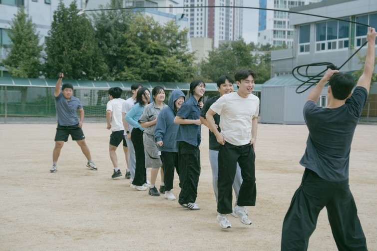 YTo1ODp7czo4OiJGaWxlTmFtZSI7czo0MDoiNGQzZGE3MzUtNjNhYS00NDNhLWExOWUtYmUwNTdiNTg5MDQwLmpwZyI7czoxMjoiRmlsZURhdGVUaW1lIjtpOjE3NjA1MTQyNzU7czo4OiJGaWxlU2l6ZSI7aToxMzc5NDQwO3M6ODoiRmlsZVR5cGUiO2k6MjtzOjg6Ik1pbWVUeXBlIjtzOjEwOiJpbWFnZS9qcGVnIjtzOjEzOiJTZWN0aW9uc0ZvdW5kIjtzOjMwOiJBTllfVEFHLCBJRkQwLCBUSFVNQk5BSUwsIEVYSUYiO3M6ODoiQ09NUFVURUQiO2E6OTp7czo0OiJodG1sIjtzOjI2OiJ3aWR0aD0iMTc1MiIgaGVpZ2h0PSIxMTY4IiI7czo2OiJIZWlnaHQiO2k6MTE2ODtzOjU6IldpZHRoIjtpOjE3NTI7czo3OiJJc0NvbG9yIjtpOjE7czoxNzoiQnl0ZU9yZGVyTW90b3JvbGEiO2k6MDtzOjE1OiJBcGVydHVyZUZOdW1iZXIiO3M6NToiZi80LjAiO3M6OToiQ29weXJpZ2h0IjtzOjQ6IllBQkMiO3M6MTg6IlRodW1ibmFpbC5GaWxlVHlwZSI7aToyO3M6MTg6IlRodW1ibmFpbC5NaW1lVHlwZSI7czoxMDoiaW1hZ2UvanBlZyI7fXM6NDoiTWFrZSI7czo0OiJTT05ZIjtzOjU6Ik1vZGVsIjtzOjg6IklMQ0UtN000IjtzOjExOiJYUmVzb2x1dGlvbiI7czo1OiIyNDAvMSI7czoxMToiWVJlc29sdXRpb24iO3M6NToiMjQwLzEiO3M6MTQ6IlJlc29sdXRpb25Vbml0IjtpOjI7czo4OiJTb2Z0d2FyZSI7czo1MjoiQWRvYmUgUGhvdG9zaG9wIExpZ2h0cm9vbSBDbGFzc2ljIDE0LjUuMSAoTWFjaW50b3NoKSI7czo4OiJEYXRlVGltZSI7czoxOToiMjAyNToxMDoxMyAxMzozMzo1OSI7czo2OiJBcnRpc3QiO3M6NzoiWUFCQ19TRyI7czo5OiJDb3B5cmlnaHQiO3M6NDoiWUFCQyI7czoxNjoiRXhpZl9JRkRfUG9pbnRlciI7aToyNTQ7czo5OiJUSFVNQk5BSUwiO2E6Njp7czoxMToiQ29tcHJlc3Npb24iO2k6NjtzOjExOiJYUmVzb2x1dGlvbiI7czo0OiI3Mi8xIjtzOjExOiJZUmVzb2x1dGlvbiI7czo0OiI3Mi8xIjtzOjE0OiJSZXNvbHV0aW9uVW5pdCI7aToyO3M6MjE6IkpQRUdJbnRlcmNoYW5nZUZvcm1hdCI7aToxMDQwO3M6Mjc6IkpQRUdJbnRlcmNoYW5nZUZvcm1hdExlbmd0aCI7aToxNTg1MTt9czoxMjoiRXhwb3N1cmVUaW1lIjtzOjU6IjEvMzIwIjtzOjc6IkZOdW1iZXIiO3M6MzoiNC8xIjtzOjE1OiJFeHBvc3VyZVByb2dyYW0iO2k6MTtzOjE1OiJJU09TcGVlZFJhdGluZ3MiO2k6NDAwO3M6MTk6IlVuZGVmaW5lZFRhZzoweDg4MzAiO2k6MjtzOjE5OiJVbmRlZmluZWRUYWc6MHg4ODMyIjtpOjQwMDtzOjExOiJFeGlmVmVyc2lvbiI7czo0OiIwMjMyIjtzOjE2OiJEYXRlVGltZU9yaWdpbmFsIjtzOjE5OiIyMDI1OjEwOjEyIDE1OjMxOjQzIjtzOjE3OiJEYXRlVGltZURpZ2l0aXplZCI7czoxOToiMjAyNToxMDoxMiAxNTozMTo0MyI7czoxOToiVW5kZWZpbmVkVGFnOjB4OTAxMCI7czo2OiIrMDk6MDAiO3M6MTk6IlVuZGVmaW5lZFRhZzoweDkwMTEiO3M6NjoiKzA5OjAwIjtzOjE5OiJVbmRlZmluZWRUYWc6MHg5MDEyIjtzOjY6IiswOTowMCI7czoxNzoiU2h1dHRlclNwZWVkVmFsdWUiO3M6MTU6IjgzMjE5MjgvMTAwMDAwMCI7czoxMzoiQXBlcnR1cmVWYWx1ZSI7czozOiI0LzEiO3M6MTU6IkJyaWdodG5lc3NWYWx1ZSI7czoxMDoiMTM4ODQvMjU2MCI7czoxNzoiRXhwb3N1cmVCaWFzVmFsdWUiO3M6NDoiMC8xMCI7czoxNjoiTWF4QXBlcnR1cmVWYWx1ZSI7czo3OiI3NjAvMjU2IjtzOjEyOiJNZXRlcmluZ01vZGUiO2k6NTtzOjExOiJMaWdodFNvdXJjZSI7aTowO3M6NToiRmxhc2giO2k6MTY7czoxMToiRm9jYWxMZW5ndGgiO3M6NjoiNjkwLzEwIjtzOjE4OiJTdWJTZWNUaW1lT3JpZ2luYWwiO3M6MzoiMjgyIjtzOjE5OiJTdWJTZWNUaW1lRGlnaXRpemVkIjtzOjM6IjI4MiI7czoxMDoiQ29sb3JTcGFjZSI7aTo2NTUzNTtzOjIxOiJGb2NhbFBsYW5lWFJlc29sdXRpb24iO3M6MTQ6IjY0NDQ5MzM5LzMyNzY4IjtzOjIxOiJGb2NhbFBsYW5lWVJlc29sdXRpb24iO3M6MTQ6IjY0NDQ5MzM5LzMyNzY4IjtzOjI0OiJGb2NhbFBsYW5lUmVzb2x1dGlvblVuaXQiO2k6MztzOjEwOiJGaWxlU291cmNlIjtzOjE6IgMiO3M6OToiU2NlbmVUeXBlIjtzOjE6IgEiO3M6MTQ6IkN1c3RvbVJlbmRlcmVkIjtpOjA7czoxMjoiRXhwb3N1cmVNb2RlIjtpOjE7czoxMjoiV2hpdGVCYWxhbmNlIjtpOjE7czoxNjoiRGlnaXRhbFpvb21SYXRpbyI7czo1OiIxNi8xNiI7czoyMToiRm9jYWxMZW5ndGhJbjM1bW1GaWxtIjtpOjY5O3M6MTY6IlNjZW5lQ2FwdHVyZVR5cGUiO2k6MDtzOjg6IkNvbnRyYXN0IjtpOjA7czoxMDoiU2F0dXJhdGlvbiI7aTowO3M6OToiU2hhcnBuZXNzIjtpOjA7czoxOToiVW5kZWZpbmVkVGFnOjB4QTQzMiI7YTo0OntpOjA7czo2OiIyNDAvMTAiO2k6MTtzOjY6IjcwMC8xMCI7aToyO3M6NToiMjgvMTAiO2k6MztzOjU6IjI4LzEwIjt9czoxOToiVW5kZWZpbmVkVGFnOjB4QTQzNCI7czoyMToiRkUgMjQtNzBtbSBGMi44IEdNIElJIjt9