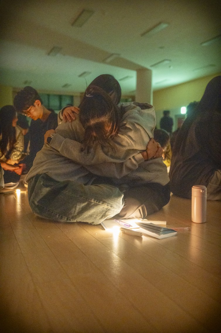 YTo1ODp7czo4OiJGaWxlTmFtZSI7czo0MDoiNTc5ZTQ3NzQtNzMxYS00ZjE3LWE4ZjEtMjc3NTg3NjRlNDVkLmpwZyI7czoxMjoiRmlsZURhdGVUaW1lIjtpOjE3NzA3MDQ0OTg7czo4OiJGaWxlU2l6ZSI7aToxNzMyODg4O3M6ODoiRmlsZVR5cGUiO2k6MjtzOjg6Ik1pbWVUeXBlIjtzOjEwOiJpbWFnZS9qcGVnIjtzOjEzOiJTZWN0aW9uc0ZvdW5kIjtzOjMwOiJBTllfVEFHLCBJRkQwLCBUSFVNQk5BSUwsIEVYSUYiO3M6ODoiQ09NUFVURUQiO2E6OTp7czo0OiJodG1sIjtzOjI2OiJ3aWR0aD0iMTE2OCIgaGVpZ2h0PSIxNzUyIiI7czo2OiJIZWlnaHQiO2k6MTc1MjtzOjU6IldpZHRoIjtpOjExNjg7czo3OiJJc0NvbG9yIjtpOjE7czoxNzoiQnl0ZU9yZGVyTW90b3JvbGEiO2k6MDtzOjE1OiJBcGVydHVyZUZOdW1iZXIiO3M6NToiZi8yLjgiO3M6OToiQ29weXJpZ2h0IjtzOjQ6IllBQkMiO3M6MTg6IlRodW1ibmFpbC5GaWxlVHlwZSI7aToyO3M6MTg6IlRodW1ibmFpbC5NaW1lVHlwZSI7czoxMDoiaW1hZ2UvanBlZyI7fXM6NDoiTWFrZSI7czo0OiJTT05ZIjtzOjU6Ik1vZGVsIjtzOjg6IklMQ0UtN000IjtzOjExOiJYUmVzb2x1dGlvbiI7czo1OiIyNDAvMSI7czoxMToiWVJlc29sdXRpb24iO3M6NToiMjQwLzEiO3M6MTQ6IlJlc29sdXRpb25Vbml0IjtpOjI7czo4OiJTb2Z0d2FyZSI7czo1MjoiQWRvYmUgUGhvdG9zaG9wIExpZ2h0cm9vbSBDbGFzc2ljIDE1LjEuMSAoTWFjaW50b3NoKSI7czo4OiJEYXRlVGltZSI7czoxOToiMjAyNjowMjoxMCAxNDo1Mzo1NiI7czo2OiJBcnRpc3QiO3M6NzoiWUFCQ19TRyI7czo5OiJDb3B5cmlnaHQiO3M6NDoiWUFCQyI7czoxNjoiRXhpZl9JRkRfUG9pbnRlciI7aToyNTQ7czo5OiJUSFVNQk5BSUwiO2E6Njp7czoxMToiQ29tcHJlc3Npb24iO2k6NjtzOjExOiJYUmVzb2x1dGlvbiI7czo0OiI3Mi8xIjtzOjExOiJZUmVzb2x1dGlvbiI7czo0OiI3Mi8xIjtzOjE0OiJSZXNvbHV0aW9uVW5pdCI7aToyO3M6MjE6IkpQRUdJbnRlcmNoYW5nZUZvcm1hdCI7aToxMDQwO3M6Mjc6IkpQRUdJbnRlcmNoYW5nZUZvcm1hdExlbmd0aCI7aToxMjIyODt9czoxMjoiRXhwb3N1cmVUaW1lIjtzOjQ6IjEvMjAiO3M6NzoiRk51bWJlciI7czo1OiIyOC8xMCI7czoxNToiRXhwb3N1cmVQcm9ncmFtIjtpOjE7czoxNToiSVNPU3BlZWRSYXRpbmdzIjtpOjY0MDA7czoxOToiVW5kZWZpbmVkVGFnOjB4ODgzMCI7aToyO3M6MTk6IlVuZGVmaW5lZFRhZzoweDg4MzIiO2k6NjQwMDtzOjExOiJFeGlmVmVyc2lvbiI7czo0OiIwMjMyIjtzOjE2OiJEYXRlVGltZU9yaWdpbmFsIjtzOjE5OiIyMDI2OjAyOjA4IDIxOjE4OjQ0IjtzOjE3OiJEYXRlVGltZURpZ2l0aXplZCI7czoxOToiMjAyNjowMjowOCAyMToxODo0NCI7czoxOToiVW5kZWZpbmVkVGFnOjB4OTAxMCI7czo2OiIrMDk6MDAiO3M6MTk6IlVuZGVmaW5lZFRhZzoweDkwMTEiO3M6NjoiKzA5OjAwIjtzOjE5OiJVbmRlZmluZWRUYWc6MHg5MDEyIjtzOjY6IiswOTowMCI7czoxNzoiU2h1dHRlclNwZWVkVmFsdWUiO3M6MTU6IjQzMjE5MjgvMTAwMDAwMCI7czoxMzoiQXBlcnR1cmVWYWx1ZSI7czoxNToiMjk3MDg1NC8xMDAwMDAwIjtzOjE1OiJCcmlnaHRuZXNzVmFsdWUiO3M6MTE6Ii0xMzY5Ni8yNTYwIjtzOjE3OiJFeHBvc3VyZUJpYXNWYWx1ZSI7czo0OiIwLzEwIjtzOjE2OiJNYXhBcGVydHVyZVZhbHVlIjtzOjc6Ijc2MC8yNTYiO3M6MTI6Ik1ldGVyaW5nTW9kZSI7aTo1O3M6MTE6IkxpZ2h0U291cmNlIjtpOjA7czo1OiJGbGFzaCI7aToxNjtzOjExOiJGb2NhbExlbmd0aCI7czo2OiIzNTAvMTAiO3M6MTg6IlN1YlNlY1RpbWVPcmlnaW5hbCI7czozOiI4MzMiO3M6MTk6IlN1YlNlY1RpbWVEaWdpdGl6ZWQiO3M6MzoiODMzIjtzOjEwOiJDb2xvclNwYWNlIjtpOjY1NTM1O3M6MjE6IkZvY2FsUGxhbmVYUmVzb2x1dGlvbiI7czoxNDoiNjQ0NDkzMzkvMzI3NjgiO3M6MjE6IkZvY2FsUGxhbmVZUmVzb2x1dGlvbiI7czoxNDoiNjQ0NDkzMzkvMzI3NjgiO3M6MjQ6IkZvY2FsUGxhbmVSZXNvbHV0aW9uVW5pdCI7aTozO3M6MTA6IkZpbGVTb3VyY2UiO3M6MToiAyI7czo5OiJTY2VuZVR5cGUiO3M6MToiASI7czoxNDoiQ3VzdG9tUmVuZGVyZWQiO2k6MDtzOjEyOiJFeHBvc3VyZU1vZGUiO2k6MTtzOjEyOiJXaGl0ZUJhbGFuY2UiO2k6MDtzOjE2OiJEaWdpdGFsWm9vbVJhdGlvIjtzOjU6IjE2LzE2IjtzOjIxOiJGb2NhbExlbmd0aEluMzVtbUZpbG0iO2k6MzU7czoxNjoiU2NlbmVDYXB0dXJlVHlwZSI7aTowO3M6ODoiQ29udHJhc3QiO2k6MDtzOjEwOiJTYXR1cmF0aW9uIjtpOjA7czo5OiJTaGFycG5lc3MiO2k6MDtzOjE5OiJVbmRlZmluZWRUYWc6MHhBNDMyIjthOjQ6e2k6MDtzOjY6IjE2MC8xMCI7aToxO3M6NjoiMzUwLzEwIjtpOjI7czo1OiIyOC8xMCI7aTozO3M6NToiMjgvMTAiO31zOjE5OiJVbmRlZmluZWRUYWc6MHhBNDM0IjtzOjIxOiJGRSAxNi0zNW1tIEYyLjggR00gSUkiO30=