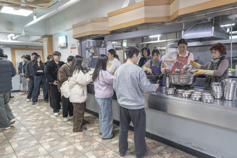 YTo1ODp7czo4OiJGaWxlTmFtZSI7czo0MDoiNTlmZDUxNDctN2ZjZi00MjcyLWI0YTYtMTFiY2MxNzYzODAwLmpwZyI7czoxMjoiRmlsZURhdGVUaW1lIjtpOjE3NzI5NTMzMTk7czo4OiJGaWxlU2l6ZSI7aToxNTA0NjgxO3M6ODoiRmlsZVR5cGUiO2k6MjtzOjg6Ik1pbWVUeXBlIjtzOjEwOiJpbWFnZS9qcGVnIjtzOjEzOiJTZWN0aW9uc0ZvdW5kIjtzOjMwOiJBTllfVEFHLCBJRkQwLCBUSFVNQk5BSUwsIEVYSUYiO3M6ODoiQ09NUFVURUQiO2E6OTp7czo0OiJodG1sIjtzOjI2OiJ3aWR0aD0iMTc1MiIgaGVpZ2h0PSIxMTY4IiI7czo2OiJIZWlnaHQiO2k6MTE2ODtzOjU6IldpZHRoIjtpOjE3NTI7czo3OiJJc0NvbG9yIjtpOjE7czoxNzoiQnl0ZU9yZGVyTW90b3JvbGEiO2k6MDtzOjE1OiJBcGVydHVyZUZOdW1iZXIiO3M6NToiZi80LjAiO3M6OToiQ29weXJpZ2h0IjtzOjQ6IllBQkMiO3M6MTg6IlRodW1ibmFpbC5GaWxlVHlwZSI7aToyO3M6MTg6IlRodW1ibmFpbC5NaW1lVHlwZSI7czoxMDoiaW1hZ2UvanBlZyI7fXM6NDoiTWFrZSI7czo0OiJTT05ZIjtzOjU6Ik1vZGVsIjtzOjg6IklMQ0UtN000IjtzOjExOiJYUmVzb2x1dGlvbiI7czo1OiIyNDAvMSI7czoxMToiWVJlc29sdXRpb24iO3M6NToiMjQwLzEiO3M6MTQ6IlJlc29sdXRpb25Vbml0IjtpOjI7czo4OiJTb2Z0d2FyZSI7czo1MDoiQWRvYmUgUGhvdG9zaG9wIExpZ2h0cm9vbSBDbGFzc2ljIDE1LjIgKE1hY2ludG9zaCkiO3M6ODoiRGF0ZVRpbWUiO3M6MTk6IjIwMjY6MDM6MDMgMTE6MDc6MDgiO3M6NjoiQXJ0aXN0IjtzOjc6IllBQkNfU0ciO3M6OToiQ29weXJpZ2h0IjtzOjQ6IllBQkMiO3M6MTY6IkV4aWZfSUZEX1BvaW50ZXIiO2k6MjUyO3M6OToiVEhVTUJOQUlMIjthOjY6e3M6MTE6IkNvbXByZXNzaW9uIjtpOjY7czoxMToiWFJlc29sdXRpb24iO3M6NDoiNzIvMSI7czoxMToiWVJlc29sdXRpb24iO3M6NDoiNzIvMSI7czoxNDoiUmVzb2x1dGlvblVuaXQiO2k6MjtzOjIxOiJKUEVHSW50ZXJjaGFuZ2VGb3JtYXQiO2k6MTAzODtzOjI3OiJKUEVHSW50ZXJjaGFuZ2VGb3JtYXRMZW5ndGgiO2k6MTY2MDA7fXM6MTI6IkV4cG9zdXJlVGltZSI7czo0OiIxLzgwIjtzOjc6IkZOdW1iZXIiO3M6MzoiNC8xIjtzOjE1OiJFeHBvc3VyZVByb2dyYW0iO2k6MTtzOjE1OiJJU09TcGVlZFJhdGluZ3MiO2k6NTAwO3M6MTk6IlVuZGVmaW5lZFRhZzoweDg4MzAiO2k6MjtzOjE5OiJVbmRlZmluZWRUYWc6MHg4ODMyIjtpOjUwMDtzOjExOiJFeGlmVmVyc2lvbiI7czo0OiIwMjMyIjtzOjE2OiJEYXRlVGltZU9yaWdpbmFsIjtzOjE5OiIyMDI2OjAzOjAxIDE3OjMzOjA5IjtzOjE3OiJEYXRlVGltZURpZ2l0aXplZCI7czoxOToiMjAyNjowMzowMSAxNzozMzowOSI7czoxOToiVW5kZWZpbmVkVGFnOjB4OTAxMCI7czo2OiIrMDk6MDAiO3M6MTk6IlVuZGVmaW5lZFRhZzoweDkwMTEiO3M6NjoiKzA5OjAwIjtzOjE5OiJVbmRlZmluZWRUYWc6MHg5MDEyIjtzOjY6IiswOTowMCI7czoxNzoiU2h1dHRlclNwZWVkVmFsdWUiO3M6MTU6IjYzMjE5MjgvMTAwMDAwMCI7czoxMzoiQXBlcnR1cmVWYWx1ZSI7czozOiI0LzEiO3M6MTU6IkJyaWdodG5lc3NWYWx1ZSI7czo5OiI2MDU0LzI1NjAiO3M6MTc6IkV4cG9zdXJlQmlhc1ZhbHVlIjtzOjQ6IjAvMTAiO3M6MTY6Ik1heEFwZXJ0dXJlVmFsdWUiO3M6NzoiNzYwLzI1NiI7czoxMjoiTWV0ZXJpbmdNb2RlIjtpOjU7czoxMToiTGlnaHRTb3VyY2UiO2k6MDtzOjU6IkZsYXNoIjtpOjE2O3M6MTE6IkZvY2FsTGVuZ3RoIjtzOjY6IjI1MC8xMCI7czoxODoiU3ViU2VjVGltZU9yaWdpbmFsIjtzOjM6IjIwMiI7czoxOToiU3ViU2VjVGltZURpZ2l0aXplZCI7czozOiIyMDIiO3M6MTA6IkNvbG9yU3BhY2UiO2k6NjU1MzU7czoyMToiRm9jYWxQbGFuZVhSZXNvbHV0aW9uIjtzOjE0OiI2NDQ0OTMzOS8zMjc2OCI7czoyMToiRm9jYWxQbGFuZVlSZXNvbHV0aW9uIjtzOjE0OiI2NDQ0OTMzOS8zMjc2OCI7czoyNDoiRm9jYWxQbGFuZVJlc29sdXRpb25Vbml0IjtpOjM7czoxMDoiRmlsZVNvdXJjZSI7czoxOiIDIjtzOjk6IlNjZW5lVHlwZSI7czoxOiIBIjtzOjE0OiJDdXN0b21SZW5kZXJlZCI7aTowO3M6MTI6IkV4cG9zdXJlTW9kZSI7aToxO3M6MTI6IldoaXRlQmFsYW5jZSI7aTowO3M6MTY6IkRpZ2l0YWxab29tUmF0aW8iO3M6NToiMTYvMTYiO3M6MjE6IkZvY2FsTGVuZ3RoSW4zNW1tRmlsbSI7aToyNTtzOjE2OiJTY2VuZUNhcHR1cmVUeXBlIjtpOjA7czo4OiJDb250cmFzdCI7aTowO3M6MTA6IlNhdHVyYXRpb24iO2k6MDtzOjk6IlNoYXJwbmVzcyI7aTowO3M6MTk6IlVuZGVmaW5lZFRhZzoweEE0MzIiO2E6NDp7aTowO3M6NjoiMjQwLzEwIjtpOjE7czo2OiI3MDAvMTAiO2k6MjtzOjU6IjI4LzEwIjtpOjM7czo1OiIyOC8xMCI7fXM6MTk6IlVuZGVmaW5lZFRhZzoweEE0MzQiO3M6MjE6IkZFIDI0LTcwbW0gRjIuOCBHTSBJSSI7fQ==