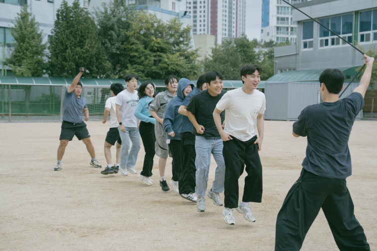 YTo1ODp7czo4OiJGaWxlTmFtZSI7czo0MDoiNjQzNGQ5ZmEtNGE4MS00M2Y1LWFiZmMtMWZhMmI1YzdlNTJhLmpwZyI7czoxMjoiRmlsZURhdGVUaW1lIjtpOjE3NjA1MTQyNzU7czo4OiJGaWxlU2l6ZSI7aToxNDE3ODkyO3M6ODoiRmlsZVR5cGUiO2k6MjtzOjg6Ik1pbWVUeXBlIjtzOjEwOiJpbWFnZS9qcGVnIjtzOjEzOiJTZWN0aW9uc0ZvdW5kIjtzOjMwOiJBTllfVEFHLCBJRkQwLCBUSFVNQk5BSUwsIEVYSUYiO3M6ODoiQ09NUFVURUQiO2E6OTp7czo0OiJodG1sIjtzOjI2OiJ3aWR0aD0iMTc1MiIgaGVpZ2h0PSIxMTY4IiI7czo2OiJIZWlnaHQiO2k6MTE2ODtzOjU6IldpZHRoIjtpOjE3NTI7czo3OiJJc0NvbG9yIjtpOjE7czoxNzoiQnl0ZU9yZGVyTW90b3JvbGEiO2k6MDtzOjE1OiJBcGVydHVyZUZOdW1iZXIiO3M6NToiZi80LjAiO3M6OToiQ29weXJpZ2h0IjtzOjQ6IllBQkMiO3M6MTg6IlRodW1ibmFpbC5GaWxlVHlwZSI7aToyO3M6MTg6IlRodW1ibmFpbC5NaW1lVHlwZSI7czoxMDoiaW1hZ2UvanBlZyI7fXM6NDoiTWFrZSI7czo0OiJTT05ZIjtzOjU6Ik1vZGVsIjtzOjg6IklMQ0UtN000IjtzOjExOiJYUmVzb2x1dGlvbiI7czo1OiIyNDAvMSI7czoxMToiWVJlc29sdXRpb24iO3M6NToiMjQwLzEiO3M6MTQ6IlJlc29sdXRpb25Vbml0IjtpOjI7czo4OiJTb2Z0d2FyZSI7czo1MjoiQWRvYmUgUGhvdG9zaG9wIExpZ2h0cm9vbSBDbGFzc2ljIDE0LjUuMSAoTWFjaW50b3NoKSI7czo4OiJEYXRlVGltZSI7czoxOToiMjAyNToxMDoxMyAxMzozNDowMSI7czo2OiJBcnRpc3QiO3M6NzoiWUFCQ19TRyI7czo5OiJDb3B5cmlnaHQiO3M6NDoiWUFCQyI7czoxNjoiRXhpZl9JRkRfUG9pbnRlciI7aToyNTQ7czo5OiJUSFVNQk5BSUwiO2E6Njp7czoxMToiQ29tcHJlc3Npb24iO2k6NjtzOjExOiJYUmVzb2x1dGlvbiI7czo0OiI3Mi8xIjtzOjExOiJZUmVzb2x1dGlvbiI7czo0OiI3Mi8xIjtzOjE0OiJSZXNvbHV0aW9uVW5pdCI7aToyO3M6MjE6IkpQRUdJbnRlcmNoYW5nZUZvcm1hdCI7aToxMDQwO3M6Mjc6IkpQRUdJbnRlcmNoYW5nZUZvcm1hdExlbmd0aCI7aToxNTc4OTt9czoxMjoiRXhwb3N1cmVUaW1lIjtzOjU6IjEvMzIwIjtzOjc6IkZOdW1iZXIiO3M6MzoiNC8xIjtzOjE1OiJFeHBvc3VyZVByb2dyYW0iO2k6MTtzOjE1OiJJU09TcGVlZFJhdGluZ3MiO2k6NDAwO3M6MTk6IlVuZGVmaW5lZFRhZzoweDg4MzAiO2k6MjtzOjE5OiJVbmRlZmluZWRUYWc6MHg4ODMyIjtpOjQwMDtzOjExOiJFeGlmVmVyc2lvbiI7czo0OiIwMjMyIjtzOjE2OiJEYXRlVGltZU9yaWdpbmFsIjtzOjE5OiIyMDI1OjEwOjEyIDE1OjMxOjQ0IjtzOjE3OiJEYXRlVGltZURpZ2l0aXplZCI7czoxOToiMjAyNToxMDoxMiAxNTozMTo0NCI7czoxOToiVW5kZWZpbmVkVGFnOjB4OTAxMCI7czo2OiIrMDk6MDAiO3M6MTk6IlVuZGVmaW5lZFRhZzoweDkwMTEiO3M6NjoiKzA5OjAwIjtzOjE5OiJVbmRlZmluZWRUYWc6MHg5MDEyIjtzOjY6IiswOTowMCI7czoxNzoiU2h1dHRlclNwZWVkVmFsdWUiO3M6MTU6IjgzMjE5MjgvMTAwMDAwMCI7czoxMzoiQXBlcnR1cmVWYWx1ZSI7czozOiI0LzEiO3M6MTU6IkJyaWdodG5lc3NWYWx1ZSI7czoxMDoiMTM3NzQvMjU2MCI7czoxNzoiRXhwb3N1cmVCaWFzVmFsdWUiO3M6NDoiMC8xMCI7czoxNjoiTWF4QXBlcnR1cmVWYWx1ZSI7czo3OiI3NjAvMjU2IjtzOjEyOiJNZXRlcmluZ01vZGUiO2k6NTtzOjExOiJMaWdodFNvdXJjZSI7aTowO3M6NToiRmxhc2giO2k6MTY7czoxMToiRm9jYWxMZW5ndGgiO3M6NjoiNjkwLzEwIjtzOjE4OiJTdWJTZWNUaW1lT3JpZ2luYWwiO3M6MzoiNDU4IjtzOjE5OiJTdWJTZWNUaW1lRGlnaXRpemVkIjtzOjM6IjQ1OCI7czoxMDoiQ29sb3JTcGFjZSI7aTo2NTUzNTtzOjIxOiJGb2NhbFBsYW5lWFJlc29sdXRpb24iO3M6MTQ6IjY0NDQ5MzM5LzMyNzY4IjtzOjIxOiJGb2NhbFBsYW5lWVJlc29sdXRpb24iO3M6MTQ6IjY0NDQ5MzM5LzMyNzY4IjtzOjI0OiJGb2NhbFBsYW5lUmVzb2x1dGlvblVuaXQiO2k6MztzOjEwOiJGaWxlU291cmNlIjtzOjE6IgMiO3M6OToiU2NlbmVUeXBlIjtzOjE6IgEiO3M6MTQ6IkN1c3RvbVJlbmRlcmVkIjtpOjA7czoxMjoiRXhwb3N1cmVNb2RlIjtpOjE7czoxMjoiV2hpdGVCYWxhbmNlIjtpOjE7czoxNjoiRGlnaXRhbFpvb21SYXRpbyI7czo1OiIxNi8xNiI7czoyMToiRm9jYWxMZW5ndGhJbjM1bW1GaWxtIjtpOjY5O3M6MTY6IlNjZW5lQ2FwdHVyZVR5cGUiO2k6MDtzOjg6IkNvbnRyYXN0IjtpOjA7czoxMDoiU2F0dXJhdGlvbiI7aTowO3M6OToiU2hhcnBuZXNzIjtpOjA7czoxOToiVW5kZWZpbmVkVGFnOjB4QTQzMiI7YTo0OntpOjA7czo2OiIyNDAvMTAiO2k6MTtzOjY6IjcwMC8xMCI7aToyO3M6NToiMjgvMTAiO2k6MztzOjU6IjI4LzEwIjt9czoxOToiVW5kZWZpbmVkVGFnOjB4QTQzNCI7czoyMToiRkUgMjQtNzBtbSBGMi44IEdNIElJIjt9