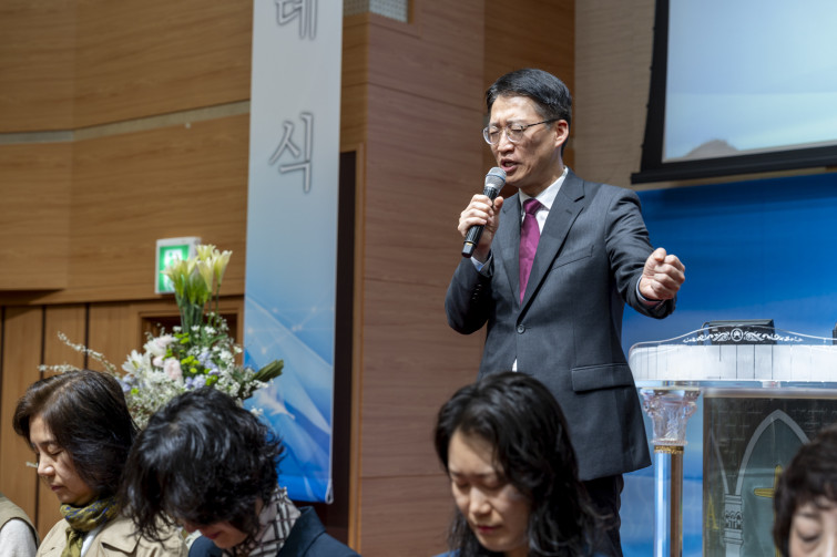 YTo1ODp7czo4OiJGaWxlTmFtZSI7czo0MDoiNjQ3MjdlNWYtNWQ0Mi00YTI4LTg3NzItMDk2OGMzMzNjMDgxLmpwZyI7czoxMjoiRmlsZURhdGVUaW1lIjtpOjE3NzUzNjgyMzA7czo4OiJGaWxlU2l6ZSI7aToxODk5NDI1O3M6ODoiRmlsZVR5cGUiO2k6MjtzOjg6Ik1pbWVUeXBlIjtzOjEwOiJpbWFnZS9qcGVnIjtzOjEzOiJTZWN0aW9uc0ZvdW5kIjtzOjMwOiJBTllfVEFHLCBJRkQwLCBUSFVNQk5BSUwsIEVYSUYiO3M6ODoiQ09NUFVURUQiO2E6OTp7czo0OiJodG1sIjtzOjI2OiJ3aWR0aD0iMjQ1MyIgaGVpZ2h0PSIxNjM1IiI7czo2OiJIZWlnaHQiO2k6MTYzNTtzOjU6IldpZHRoIjtpOjI0NTM7czo3OiJJc0NvbG9yIjtpOjE7czoxNzoiQnl0ZU9yZGVyTW90b3JvbGEiO2k6MDtzOjE1OiJBcGVydHVyZUZOdW1iZXIiO3M6NToiZi80LjAiO3M6OToiQ29weXJpZ2h0IjtzOjQ6IllBQkMiO3M6MTg6IlRodW1ibmFpbC5GaWxlVHlwZSI7aToyO3M6MTg6IlRodW1ibmFpbC5NaW1lVHlwZSI7czoxMDoiaW1hZ2UvanBlZyI7fXM6NDoiTWFrZSI7czo0OiJTT05ZIjtzOjU6Ik1vZGVsIjtzOjg6IklMQ0UtN000IjtzOjExOiJYUmVzb2x1dGlvbiI7czo1OiIyNDAvMSI7czoxMToiWVJlc29sdXRpb24iO3M6NToiMjQwLzEiO3M6MTQ6IlJlc29sdXRpb25Vbml0IjtpOjI7czo4OiJTb2Z0d2FyZSI7czo1MDoiQWRvYmUgUGhvdG9zaG9wIExpZ2h0cm9vbSBDbGFzc2ljIDE1LjIgKE1hY2ludG9zaCkiO3M6ODoiRGF0ZVRpbWUiO3M6MTk6IjIwMjY6MDQ6MDUgMTQ6MzE6MDYiO3M6NjoiQXJ0aXN0IjtzOjc6IllBQkNfU0ciO3M6OToiQ29weXJpZ2h0IjtzOjQ6IllBQkMiO3M6MTY6IkV4aWZfSUZEX1BvaW50ZXIiO2k6MjUyO3M6OToiVEhVTUJOQUlMIjthOjY6e3M6MTE6IkNvbXByZXNzaW9uIjtpOjY7czoxMToiWFJlc29sdXRpb24iO3M6NDoiNzIvMSI7czoxMToiWVJlc29sdXRpb24iO3M6NDoiNzIvMSI7czoxNDoiUmVzb2x1dGlvblVuaXQiO2k6MjtzOjIxOiJKUEVHSW50ZXJjaGFuZ2VGb3JtYXQiO2k6MTAzODtzOjI3OiJKUEVHSW50ZXJjaGFuZ2VGb3JtYXRMZW5ndGgiO2k6MTQzNzY7fXM6MTI6IkV4cG9zdXJlVGltZSI7czo0OiIxLzYwIjtzOjc6IkZOdW1iZXIiO3M6MzoiNC8xIjtzOjE1OiJFeHBvc3VyZVByb2dyYW0iO2k6MTtzOjE1OiJJU09TcGVlZFJhdGluZ3MiO2k6MjUwO3M6MTk6IlVuZGVmaW5lZFRhZzoweDg4MzAiO2k6MjtzOjE5OiJVbmRlZmluZWRUYWc6MHg4ODMyIjtpOjI1MDtzOjExOiJFeGlmVmVyc2lvbiI7czo0OiIwMjMyIjtzOjE2OiJEYXRlVGltZU9yaWdpbmFsIjtzOjE5OiIyMDI2OjA0OjA0IDE1OjM4OjM1IjtzOjE3OiJEYXRlVGltZURpZ2l0aXplZCI7czoxOToiMjAyNjowNDowNCAxNTozODozNSI7czoxOToiVW5kZWZpbmVkVGFnOjB4OTAxMCI7czo2OiIrMDk6MDAiO3M6MTk6IlVuZGVmaW5lZFRhZzoweDkwMTEiO3M6NjoiKzA5OjAwIjtzOjE5OiJVbmRlZmluZWRUYWc6MHg5MDEyIjtzOjY6IiswOTowMCI7czoxNzoiU2h1dHRlclNwZWVkVmFsdWUiO3M6MTU6IjU5MDY4OTEvMTAwMDAwMCI7czoxMzoiQXBlcnR1cmVWYWx1ZSI7czozOiI0LzEiO3M6MTU6IkJyaWdodG5lc3NWYWx1ZSI7czo5OiI3NjA0LzI1NjAiO3M6MTc6IkV4cG9zdXJlQmlhc1ZhbHVlIjtzOjQ6IjAvMTAiO3M6MTY6Ik1heEFwZXJ0dXJlVmFsdWUiO3M6NzoiNzYwLzI1NiI7czoxMjoiTWV0ZXJpbmdNb2RlIjtpOjU7czoxMToiTGlnaHRTb3VyY2UiO2k6MDtzOjU6IkZsYXNoIjtpOjEzO3M6MTE6IkZvY2FsTGVuZ3RoIjtzOjY6IjYzMC8xMCI7czoxODoiU3ViU2VjVGltZU9yaWdpbmFsIjtzOjM6IjYxMiI7czoxOToiU3ViU2VjVGltZURpZ2l0aXplZCI7czozOiI2MTIiO3M6MTA6IkNvbG9yU3BhY2UiO2k6NjU1MzU7czoyMToiRm9jYWxQbGFuZVhSZXNvbHV0aW9uIjtzOjE0OiI2NDQ0OTMzOS8zMjc2OCI7czoyMToiRm9jYWxQbGFuZVlSZXNvbHV0aW9uIjtzOjE0OiI2NDQ0OTMzOS8zMjc2OCI7czoyNDoiRm9jYWxQbGFuZVJlc29sdXRpb25Vbml0IjtpOjM7czoxMDoiRmlsZVNvdXJjZSI7czoxOiIDIjtzOjk6IlNjZW5lVHlwZSI7czoxOiIBIjtzOjE0OiJDdXN0b21SZW5kZXJlZCI7aTowO3M6MTI6IkV4cG9zdXJlTW9kZSI7aToxO3M6MTI6IldoaXRlQmFsYW5jZSI7aTowO3M6MTY6IkRpZ2l0YWxab29tUmF0aW8iO3M6NToiMTYvMTYiO3M6MjE6IkZvY2FsTGVuZ3RoSW4zNW1tRmlsbSI7aTo2MztzOjE2OiJTY2VuZUNhcHR1cmVUeXBlIjtpOjA7czo4OiJDb250cmFzdCI7aTowO3M6MTA6IlNhdHVyYXRpb24iO2k6MDtzOjk6IlNoYXJwbmVzcyI7aTowO3M6MTk6IlVuZGVmaW5lZFRhZzoweEE0MzIiO2E6NDp7aTowO3M6NjoiMjQwLzEwIjtpOjE7czo2OiI3MDAvMTAiO2k6MjtzOjU6IjI4LzEwIjtpOjM7czo1OiIyOC8xMCI7fXM6MTk6IlVuZGVmaW5lZFRhZzoweEE0MzQiO3M6MjE6IkZFIDI0LTcwbW0gRjIuOCBHTSBJSSI7fQ==