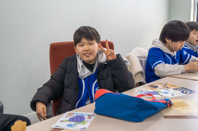 YTo1NDp7czo4OiJGaWxlTmFtZSI7czo0MDoiNzFmYTcxOWItMzQ1OC00N2VjLWI4ZjktZWM3OTJhMjkzOTNlLmpwZyI7czoxMjoiRmlsZURhdGVUaW1lIjtpOjE3NzM4MDk1MTU7czo4OiJGaWxlU2l6ZSI7aToxNTc5NDE4O3M6ODoiRmlsZVR5cGUiO2k6MjtzOjg6Ik1pbWVUeXBlIjtzOjEwOiJpbWFnZS9qcGVnIjtzOjEzOiJTZWN0aW9uc0ZvdW5kIjtzOjMwOiJBTllfVEFHLCBJRkQwLCBUSFVNQk5BSUwsIEVYSUYiO3M6ODoiQ09NUFVURUQiO2E6ODp7czo0OiJodG1sIjtzOjI2OiJ3aWR0aD0iMjEwMCIgaGVpZ2h0PSIxNDAwIiI7czo2OiJIZWlnaHQiO2k6MTQwMDtzOjU6IldpZHRoIjtpOjIxMDA7czo3OiJJc0NvbG9yIjtpOjE7czoxNzoiQnl0ZU9yZGVyTW90b3JvbGEiO2k6MDtzOjE1OiJBcGVydHVyZUZOdW1iZXIiO3M6NToiZi8yLjgiO3M6MTg6IlRodW1ibmFpbC5GaWxlVHlwZSI7aToyO3M6MTg6IlRodW1ibmFpbC5NaW1lVHlwZSI7czoxMDoiaW1hZ2UvanBlZyI7fXM6NDoiTWFrZSI7czo0OiJTT05ZIjtzOjU6Ik1vZGVsIjtzOjk6IklMQ0UtNjQwMCI7czoxMToiWFJlc29sdXRpb24iO3M6NToiMjQwLzEiO3M6MTE6IllSZXNvbHV0aW9uIjtzOjU6IjI0MC8xIjtzOjE0OiJSZXNvbHV0aW9uVW5pdCI7aToyO3M6ODoiU29mdHdhcmUiO3M6NTA6IkFkb2JlIFBob3Rvc2hvcCBMaWdodHJvb20gQ2xhc3NpYyAxNS4yIChNYWNpbnRvc2gpIjtzOjg6IkRhdGVUaW1lIjtzOjE5OiIyMDI2OjAzOjE3IDExOjIwOjMwIjtzOjE2OiJFeGlmX0lGRF9Qb2ludGVyIjtpOjIxNDtzOjk6IlRIVU1CTkFJTCI7YTo2OntzOjExOiJDb21wcmVzc2lvbiI7aTo2O3M6MTE6IlhSZXNvbHV0aW9uIjtzOjQ6IjcyLzEiO3M6MTE6IllSZXNvbHV0aW9uIjtzOjQ6IjcyLzEiO3M6MTQ6IlJlc29sdXRpb25Vbml0IjtpOjI7czoyMToiSlBFR0ludGVyY2hhbmdlRm9ybWF0IjtpOjk3NjtzOjI3OiJKUEVHSW50ZXJjaGFuZ2VGb3JtYXRMZW5ndGgiO2k6MTI3OTQ7fXM6MTI6IkV4cG9zdXJlVGltZSI7czo1OiIxLzEyNSI7czo3OiJGTnVtYmVyIjtzOjU6IjI4LzEwIjtzOjE1OiJFeHBvc3VyZVByb2dyYW0iO2k6MTtzOjE1OiJJU09TcGVlZFJhdGluZ3MiO2k6MjAwO3M6MTk6IlVuZGVmaW5lZFRhZzoweDg4MzAiO2k6MjtzOjE5OiJVbmRlZmluZWRUYWc6MHg4ODMyIjtpOjIwMDtzOjExOiJFeGlmVmVyc2lvbiI7czo0OiIwMjMxIjtzOjE2OiJEYXRlVGltZU9yaWdpbmFsIjtzOjE5OiIyMDE5OjExOjEyIDAyOjMyOjAwIjtzOjE3OiJEYXRlVGltZURpZ2l0aXplZCI7czoxOToiMjAxOToxMToxMiAwMjozMjowMCI7czoxOToiVW5kZWZpbmVkVGFnOjB4OTAxMCI7czo2OiIrMDk6MDAiO3M6MTk6IlVuZGVmaW5lZFRhZzoweDkwMTEiO3M6NjoiKzA5OjAwIjtzOjE5OiJVbmRlZmluZWRUYWc6MHg5MDEyIjtzOjY6IiswOTowMCI7czoxNzoiU2h1dHRlclNwZWVkVmFsdWUiO3M6MTU6IjY5NjU3ODQvMTAwMDAwMCI7czoxMzoiQXBlcnR1cmVWYWx1ZSI7czoxNToiMjk3MDg1NC8xMDAwMDAwIjtzOjE1OiJCcmlnaHRuZXNzVmFsdWUiO3M6MTA6IjEwODg0LzI1NjAiO3M6MTc6IkV4cG9zdXJlQmlhc1ZhbHVlIjtzOjQ6IjAvMTAiO3M6MTY6Ik1heEFwZXJ0dXJlVmFsdWUiO3M6NzoiNzYwLzI1NiI7czoxMjoiTWV0ZXJpbmdNb2RlIjtpOjU7czoxMToiTGlnaHRTb3VyY2UiO2k6MDtzOjU6IkZsYXNoIjtpOjE2O3M6MTE6IkZvY2FsTGVuZ3RoIjtzOjY6IjM1MC8xMCI7czoxMDoiQ29sb3JTcGFjZSI7aToxO3M6MjE6IkZvY2FsUGxhbmVYUmVzb2x1dGlvbiI7czoxNDoiODM2NjI5NzkvMzI3NjgiO3M6MjE6IkZvY2FsUGxhbmVZUmVzb2x1dGlvbiI7czoxNDoiODM2NjI5NzkvMzI3NjgiO3M6MjQ6IkZvY2FsUGxhbmVSZXNvbHV0aW9uVW5pdCI7aTozO3M6MTA6IkZpbGVTb3VyY2UiO3M6MToiAyI7czo5OiJTY2VuZVR5cGUiO3M6MToiASI7czoxNDoiQ3VzdG9tUmVuZGVyZWQiO2k6MDtzOjEyOiJFeHBvc3VyZU1vZGUiO2k6MTtzOjEyOiJXaGl0ZUJhbGFuY2UiO2k6MDtzOjE2OiJEaWdpdGFsWm9vbVJhdGlvIjtzOjU6IjE2LzE2IjtzOjIxOiJGb2NhbExlbmd0aEluMzVtbUZpbG0iO2k6NTI7czoxNjoiU2NlbmVDYXB0dXJlVHlwZSI7aTowO3M6ODoiQ29udHJhc3QiO2k6MDtzOjEwOiJTYXR1cmF0aW9uIjtpOjA7czo5OiJTaGFycG5lc3MiO2k6MDtzOjE5OiJVbmRlZmluZWRUYWc6MHhBNDMyIjthOjQ6e2k6MDtzOjY6IjE2MC8xMCI7aToxO3M6NjoiMzUwLzEwIjtpOjI7czo1OiIyOC8xMCI7aTozO3M6NToiMjgvMTAiO31zOjE5OiJVbmRlZmluZWRUYWc6MHhBNDM0IjtzOjIxOiJGRSAxNi0zNW1tIEYyLjggR00gSUkiO30=