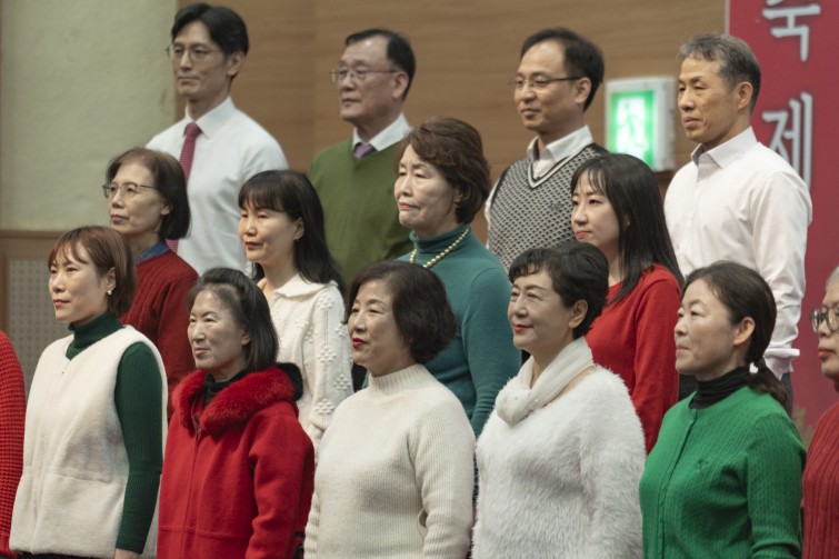 YTo1ODp7czo4OiJGaWxlTmFtZSI7czo0MDoiOTYxYzlmOGItOTRmNS00MzhmLWI1MDYtMTM2MDJiZWIwOGU3LmpwZyI7czoxMjoiRmlsZURhdGVUaW1lIjtpOjE3NjY0NjQxODk7czo4OiJGaWxlU2l6ZSI7aToxMzYyNDk2O3M6ODoiRmlsZVR5cGUiO2k6MjtzOjg6Ik1pbWVUeXBlIjtzOjEwOiJpbWFnZS9qcGVnIjtzOjEzOiJTZWN0aW9uc0ZvdW5kIjtzOjMwOiJBTllfVEFHLCBJRkQwLCBUSFVNQk5BSUwsIEVYSUYiO3M6ODoiQ09NUFVURUQiO2E6OTp7czo0OiJodG1sIjtzOjI2OiJ3aWR0aD0iMTc1MiIgaGVpZ2h0PSIxMTY4IiI7czo2OiJIZWlnaHQiO2k6MTE2ODtzOjU6IldpZHRoIjtpOjE3NTI7czo3OiJJc0NvbG9yIjtpOjE7czoxNzoiQnl0ZU9yZGVyTW90b3JvbGEiO2k6MDtzOjE1OiJBcGVydHVyZUZOdW1iZXIiO3M6NToiZi80LjAiO3M6OToiQ29weXJpZ2h0IjtzOjQ6IllBQkMiO3M6MTg6IlRodW1ibmFpbC5GaWxlVHlwZSI7aToyO3M6MTg6IlRodW1ibmFpbC5NaW1lVHlwZSI7czoxMDoiaW1hZ2UvanBlZyI7fXM6NDoiTWFrZSI7czo0OiJTT05ZIjtzOjU6Ik1vZGVsIjtzOjg6IklMQ0UtN000IjtzOjExOiJYUmVzb2x1dGlvbiI7czo1OiIyNDAvMSI7czoxMToiWVJlc29sdXRpb24iO3M6NToiMjQwLzEiO3M6MTQ6IlJlc29sdXRpb25Vbml0IjtpOjI7czo4OiJTb2Z0d2FyZSI7czo1MDoiQWRvYmUgUGhvdG9zaG9wIExpZ2h0cm9vbSBDbGFzc2ljIDE1LjEgKE1hY2ludG9zaCkiO3M6ODoiRGF0ZVRpbWUiO3M6MTk6IjIwMjU6MTI6MjMgMTI6MDI6MDYiO3M6NjoiQXJ0aXN0IjtzOjc6IllBQkNfU0ciO3M6OToiQ29weXJpZ2h0IjtzOjQ6IllBQkMiO3M6MTY6IkV4aWZfSUZEX1BvaW50ZXIiO2k6MjUyO3M6OToiVEhVTUJOQUlMIjthOjY6e3M6MTE6IkNvbXByZXNzaW9uIjtpOjY7czoxMToiWFJlc29sdXRpb24iO3M6NDoiNzIvMSI7czoxMToiWVJlc29sdXRpb24iO3M6NDoiNzIvMSI7czoxNDoiUmVzb2x1dGlvblVuaXQiO2k6MjtzOjIxOiJKUEVHSW50ZXJjaGFuZ2VGb3JtYXQiO2k6MTAzODtzOjI3OiJKUEVHSW50ZXJjaGFuZ2VGb3JtYXRMZW5ndGgiO2k6MTYxMzA7fXM6MTI6IkV4cG9zdXJlVGltZSI7czo1OiIxLzI1MCI7czo3OiJGTnVtYmVyIjtzOjM6IjQvMSI7czoxNToiRXhwb3N1cmVQcm9ncmFtIjtpOjE7czoxNToiSVNPU3BlZWRSYXRpbmdzIjtpOjEwMDA7czoxOToiVW5kZWZpbmVkVGFnOjB4ODgzMCI7aToyO3M6MTk6IlVuZGVmaW5lZFRhZzoweDg4MzIiO2k6MTAwMDtzOjExOiJFeGlmVmVyc2lvbiI7czo0OiIwMjMyIjtzOjE2OiJEYXRlVGltZU9yaWdpbmFsIjtzOjE5OiIyMDI1OjEyOjIxIDE0OjI5OjA1IjtzOjE3OiJEYXRlVGltZURpZ2l0aXplZCI7czoxOToiMjAyNToxMjoyMSAxNDoyOTowNSI7czoxOToiVW5kZWZpbmVkVGFnOjB4OTAxMCI7czo2OiIrMDk6MDAiO3M6MTk6IlVuZGVmaW5lZFRhZzoweDkwMTEiO3M6NjoiKzA5OjAwIjtzOjE5OiJVbmRlZmluZWRUYWc6MHg5MDEyIjtzOjY6IiswOTowMCI7czoxNzoiU2h1dHRlclNwZWVkVmFsdWUiO3M6MTU6Ijc5NjU3ODQvMTAwMDAwMCI7czoxMzoiQXBlcnR1cmVWYWx1ZSI7czozOiI0LzEiO3M6MTU6IkJyaWdodG5lc3NWYWx1ZSI7czo5OiI2MDY0LzI1NjAiO3M6MTc6IkV4cG9zdXJlQmlhc1ZhbHVlIjtzOjQ6IjAvMTAiO3M6MTY6Ik1heEFwZXJ0dXJlVmFsdWUiO3M6ODoiMTAyNC8yNTYiO3M6MTI6Ik1ldGVyaW5nTW9kZSI7aTo1O3M6MTE6IkxpZ2h0U291cmNlIjtpOjA7czo1OiJGbGFzaCI7aToxNjtzOjExOiJGb2NhbExlbmd0aCI7czo3OiIyMDAwLzEwIjtzOjE4OiJTdWJTZWNUaW1lT3JpZ2luYWwiO3M6MzoiNTE0IjtzOjE5OiJTdWJTZWNUaW1lRGlnaXRpemVkIjtzOjM6IjUxNCI7czoxMDoiQ29sb3JTcGFjZSI7aTo2NTUzNTtzOjIxOiJGb2NhbFBsYW5lWFJlc29sdXRpb24iO3M6MTQ6IjY0NDQ5MzM5LzMyNzY4IjtzOjIxOiJGb2NhbFBsYW5lWVJlc29sdXRpb24iO3M6MTQ6IjY0NDQ5MzM5LzMyNzY4IjtzOjI0OiJGb2NhbFBsYW5lUmVzb2x1dGlvblVuaXQiO2k6MztzOjEwOiJGaWxlU291cmNlIjtzOjE6IgMiO3M6OToiU2NlbmVUeXBlIjtzOjE6IgEiO3M6MTQ6IkN1c3RvbVJlbmRlcmVkIjtpOjA7czoxMjoiRXhwb3N1cmVNb2RlIjtpOjE7czoxMjoiV2hpdGVCYWxhbmNlIjtpOjA7czoxNjoiRGlnaXRhbFpvb21SYXRpbyI7czo1OiIxNi8xNiI7czoyMToiRm9jYWxMZW5ndGhJbjM1bW1GaWxtIjtpOjIwMDtzOjE2OiJTY2VuZUNhcHR1cmVUeXBlIjtpOjA7czo4OiJDb250cmFzdCI7aTowO3M6MTA6IlNhdHVyYXRpb24iO2k6MDtzOjk6IlNoYXJwbmVzcyI7aTowO3M6MTk6IlVuZGVmaW5lZFRhZzoweEE0MzIiO2E6NDp7aTowO3M6NjoiNzAwLzEwIjtpOjE7czo3OiIyMDAwLzEwIjtpOjI7czo1OiI0MC8xMCI7aTozO3M6NToiNDAvMTAiO31zOjE5OiJVbmRlZmluZWRUYWc6MHhBNDM0IjtzOjIwOiJGRSA3MC0yMDBtbSBGNCBHIE9TUyI7fQ==