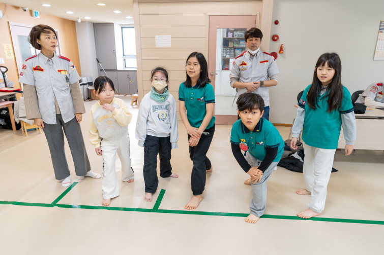 YTo1ODp7czo4OiJGaWxlTmFtZSI7czo0MDoiYjI0N2Y1NTktNDA5OC00MzhjLTg5ZTQtNDM0NGZjMjc5YjEwLmpwZyI7czoxMjoiRmlsZURhdGVUaW1lIjtpOjE3NzM3MjI2NjY7czo4OiJGaWxlU2l6ZSI7aToyMjEzMDg1O3M6ODoiRmlsZVR5cGUiO2k6MjtzOjg6Ik1pbWVUeXBlIjtzOjEwOiJpbWFnZS9qcGVnIjtzOjEzOiJTZWN0aW9uc0ZvdW5kIjtzOjMwOiJBTllfVEFHLCBJRkQwLCBUSFVNQk5BSUwsIEVYSUYiO3M6ODoiQ09NUFVURUQiO2E6OTp7czo0OiJodG1sIjtzOjI2OiJ3aWR0aD0iMjQ1MyIgaGVpZ2h0PSIxNjM1IiI7czo2OiJIZWlnaHQiO2k6MTYzNTtzOjU6IldpZHRoIjtpOjI0NTM7czo3OiJJc0NvbG9yIjtpOjE7czoxNzoiQnl0ZU9yZGVyTW90b3JvbGEiO2k6MDtzOjE1OiJBcGVydHVyZUZOdW1iZXIiO3M6NToiZi80LjAiO3M6OToiQ29weXJpZ2h0IjtzOjQ6IllBQkMiO3M6MTg6IlRodW1ibmFpbC5GaWxlVHlwZSI7aToyO3M6MTg6IlRodW1ibmFpbC5NaW1lVHlwZSI7czoxMDoiaW1hZ2UvanBlZyI7fXM6NDoiTWFrZSI7czo0OiJTT05ZIjtzOjU6Ik1vZGVsIjtzOjg6IklMQ0UtN000IjtzOjExOiJYUmVzb2x1dGlvbiI7czo1OiIyNDAvMSI7czoxMToiWVJlc29sdXRpb24iO3M6NToiMjQwLzEiO3M6MTQ6IlJlc29sdXRpb25Vbml0IjtpOjI7czo4OiJTb2Z0d2FyZSI7czo1MDoiQWRvYmUgUGhvdG9zaG9wIExpZ2h0cm9vbSBDbGFzc2ljIDE1LjIgKE1hY2ludG9zaCkiO3M6ODoiRGF0ZVRpbWUiO3M6MTk6IjIwMjY6MDM6MTcgMTE6MDc6MzIiO3M6NjoiQXJ0aXN0IjtzOjc6IllBQkNfU0ciO3M6OToiQ29weXJpZ2h0IjtzOjQ6IllBQkMiO3M6MTY6IkV4aWZfSUZEX1BvaW50ZXIiO2k6MjUyO3M6OToiVEhVTUJOQUlMIjthOjY6e3M6MTE6IkNvbXByZXNzaW9uIjtpOjY7czoxMToiWFJlc29sdXRpb24iO3M6NDoiNzIvMSI7czoxMToiWVJlc29sdXRpb24iO3M6NDoiNzIvMSI7czoxNDoiUmVzb2x1dGlvblVuaXQiO2k6MjtzOjIxOiJKUEVHSW50ZXJjaGFuZ2VGb3JtYXQiO2k6MTAzODtzOjI3OiJKUEVHSW50ZXJjaGFuZ2VGb3JtYXRMZW5ndGgiO2k6MTQ5NjI7fXM6MTI6IkV4cG9zdXJlVGltZSI7czo0OiIxLzYwIjtzOjc6IkZOdW1iZXIiO3M6MzoiNC8xIjtzOjE1OiJFeHBvc3VyZVByb2dyYW0iO2k6MTtzOjE1OiJJU09TcGVlZFJhdGluZ3MiO2k6MTYwO3M6MTk6IlVuZGVmaW5lZFRhZzoweDg4MzAiO2k6MjtzOjE5OiJVbmRlZmluZWRUYWc6MHg4ODMyIjtpOjE2MDtzOjExOiJFeGlmVmVyc2lvbiI7czo0OiIwMjMyIjtzOjE2OiJEYXRlVGltZU9yaWdpbmFsIjtzOjE5OiIyMDI2OjAzOjE0IDEwOjUzOjM5IjtzOjE3OiJEYXRlVGltZURpZ2l0aXplZCI7czoxOToiMjAyNjowMzoxNCAxMDo1MzozOSI7czoxOToiVW5kZWZpbmVkVGFnOjB4OTAxMCI7czo2OiIrMDk6MDAiO3M6MTk6IlVuZGVmaW5lZFRhZzoweDkwMTEiO3M6NjoiKzA5OjAwIjtzOjE5OiJVbmRlZmluZWRUYWc6MHg5MDEyIjtzOjY6IiswOTowMCI7czoxNzoiU2h1dHRlclNwZWVkVmFsdWUiO3M6MTU6IjU5MDY4OTEvMTAwMDAwMCI7czoxMzoiQXBlcnR1cmVWYWx1ZSI7czozOiI0LzEiO3M6MTU6IkJyaWdodG5lc3NWYWx1ZSI7czoxMDoiMTAyMjQvMjU2MCI7czoxNzoiRXhwb3N1cmVCaWFzVmFsdWUiO3M6NDoiMC8xMCI7czoxNjoiTWF4QXBlcnR1cmVWYWx1ZSI7czo3OiI3NjAvMjU2IjtzOjEyOiJNZXRlcmluZ01vZGUiO2k6NTtzOjExOiJMaWdodFNvdXJjZSI7aTowO3M6NToiRmxhc2giO2k6MTM7czoxMToiRm9jYWxMZW5ndGgiO3M6NjoiMjMwLzEwIjtzOjE4OiJTdWJTZWNUaW1lT3JpZ2luYWwiO3M6MzoiMDY5IjtzOjE5OiJTdWJTZWNUaW1lRGlnaXRpemVkIjtzOjM6IjA2OSI7czoxMDoiQ29sb3JTcGFjZSI7aToxO3M6MjE6IkZvY2FsUGxhbmVYUmVzb2x1dGlvbiI7czoxNDoiNjQ0NDkzMzkvMzI3NjgiO3M6MjE6IkZvY2FsUGxhbmVZUmVzb2x1dGlvbiI7czoxNDoiNjQ0NDkzMzkvMzI3NjgiO3M6MjQ6IkZvY2FsUGxhbmVSZXNvbHV0aW9uVW5pdCI7aTozO3M6MTA6IkZpbGVTb3VyY2UiO3M6MToiAyI7czo5OiJTY2VuZVR5cGUiO3M6MToiASI7czoxNDoiQ3VzdG9tUmVuZGVyZWQiO2k6MDtzOjEyOiJFeHBvc3VyZU1vZGUiO2k6MTtzOjEyOiJXaGl0ZUJhbGFuY2UiO2k6MDtzOjE2OiJEaWdpdGFsWm9vbVJhdGlvIjtzOjU6IjE2LzE2IjtzOjIxOiJGb2NhbExlbmd0aEluMzVtbUZpbG0iO2k6MjM7czoxNjoiU2NlbmVDYXB0dXJlVHlwZSI7aTowO3M6ODoiQ29udHJhc3QiO2k6MDtzOjEwOiJTYXR1cmF0aW9uIjtpOjA7czo5OiJTaGFycG5lc3MiO2k6MDtzOjE5OiJVbmRlZmluZWRUYWc6MHhBNDMyIjthOjQ6e2k6MDtzOjY6IjE2MC8xMCI7aToxO3M6NjoiMzUwLzEwIjtpOjI7czo1OiIyOC8xMCI7aTozO3M6NToiMjgvMTAiO31zOjE5OiJVbmRlZmluZWRUYWc6MHhBNDM0IjtzOjIxOiJGRSAxNi0zNW1tIEYyLjggR00gSUkiO30=