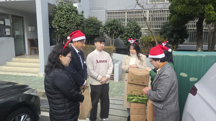 YTo0Mjp7czo4OiJGaWxlTmFtZSI7czo0MDoiYjNiYTA0MTQtYTQ5Zi00OTU2LTk1NGUtMzVmMGFkYTU3MDc0LmpwZyI7czoxMjoiRmlsZURhdGVUaW1lIjtpOjE3NjY1NjE3OTc7czo4OiJGaWxlU2l6ZSI7aTo0OTcxMDE7czo4OiJGaWxlVHlwZSI7aToyO3M6ODoiTWltZVR5cGUiO3M6MTA6ImltYWdlL2pwZWciO3M6MTM6IlNlY3Rpb25zRm91bmQiO3M6MzA6IkFOWV9UQUcsIElGRDAsIFRIVU1CTkFJTCwgRVhJRiI7czo4OiJDT01QVVRFRCI7YTo4OntzOjQ6Imh0bWwiO3M6MjU6IndpZHRoPSIxMDAwIiBoZWlnaHQ9IjU2MyIiO3M6NjoiSGVpZ2h0IjtpOjU2MztzOjU6IldpZHRoIjtpOjEwMDA7czo3OiJJc0NvbG9yIjtpOjE7czoxNzoiQnl0ZU9yZGVyTW90b3JvbGEiO2k6MDtzOjE1OiJBcGVydHVyZUZOdW1iZXIiO3M6NToiZi8xLjciO3M6MTg6IlRodW1ibmFpbC5GaWxlVHlwZSI7aToyO3M6MTg6IlRodW1ibmFpbC5NaW1lVHlwZSI7czoxMDoiaW1hZ2UvanBlZyI7fXM6NDoiTWFrZSI7czo3OiJzYW1zdW5nIjtzOjU6Ik1vZGVsIjtzOjE2OiJHYWxheHkgUzI0IFVsdHJhIjtzOjExOiJYUmVzb2x1dGlvbiI7czo1OiIyNDAvMSI7czoxMToiWVJlc29sdXRpb24iO3M6NToiMjQwLzEiO3M6MTQ6IlJlc29sdXRpb25Vbml0IjtpOjI7czo4OiJTb2Z0d2FyZSI7czo1MDoiQWRvYmUgUGhvdG9zaG9wIExpZ2h0cm9vbSBDbGFzc2ljIDE1LjEgKE1hY2ludG9zaCkiO3M6ODoiRGF0ZVRpbWUiO3M6MTk6IjIwMjU6MTI6MjQgMTY6MzU6NTgiO3M6MTY6IkV4aWZfSUZEX1BvaW50ZXIiO2k6MjI0O3M6OToiVEhVTUJOQUlMIjthOjY6e3M6MTE6IkNvbXByZXNzaW9uIjtpOjY7czoxMToiWFJlc29sdXRpb24iO3M6NDoiNzIvMSI7czoxMToiWVJlc29sdXRpb24iO3M6NDoiNzIvMSI7czoxNDoiUmVzb2x1dGlvblVuaXQiO2k6MjtzOjIxOiJKUEVHSW50ZXJjaGFuZ2VGb3JtYXQiO2k6ODA2O3M6Mjc6IkpQRUdJbnRlcmNoYW5nZUZvcm1hdExlbmd0aCI7aToxNDUzNTt9czoxMjoiRXhwb3N1cmVUaW1lIjtzOjU6IjEvMTgwIjtzOjc6IkZOdW1iZXIiO3M6NToiMTcvMTAiO3M6MTU6IkV4cG9zdXJlUHJvZ3JhbSI7aToyO3M6MTU6IklTT1NwZWVkUmF0aW5ncyI7aTo2NDtzOjExOiJFeGlmVmVyc2lvbiI7czo0OiIwMjMxIjtzOjE2OiJEYXRlVGltZU9yaWdpbmFsIjtzOjE5OiIyMDI1OjEyOjIxIDE2OjA2OjU3IjtzOjE3OiJEYXRlVGltZURpZ2l0aXplZCI7czoxOToiMjAyNToxMjoyMSAxNjowNjo1NyI7czoxOToiVW5kZWZpbmVkVGFnOjB4OTAxMCI7czo2OiIrMDk6MDAiO3M6MTk6IlVuZGVmaW5lZFRhZzoweDkwMTEiO3M6NjoiKzA5OjAwIjtzOjE3OiJTaHV0dGVyU3BlZWRWYWx1ZSI7czoxNToiNzQ5MTg1My8xMDAwMDAwIjtzOjEzOiJBcGVydHVyZVZhbHVlIjtzOjE1OiIxNTMxMDY5LzEwMDAwMDAiO3M6MTU6IkJyaWdodG5lc3NWYWx1ZSI7czo3OiI0NjcvMTAwIjtzOjE3OiJFeHBvc3VyZUJpYXNWYWx1ZSI7czo1OiIwLzEwMCI7czoxNjoiTWF4QXBlcnR1cmVWYWx1ZSI7czo3OiIxNTMvMTAwIjtzOjEyOiJNZXRlcmluZ01vZGUiO2k6MjtzOjU6IkZsYXNoIjtpOjA7czoxMToiRm9jYWxMZW5ndGgiO3M6NzoiNjMwLzEwMCI7czoxODoiU3ViU2VjVGltZU9yaWdpbmFsIjtzOjM6IjA2NiI7czoxOToiU3ViU2VjVGltZURpZ2l0aXplZCI7czozOiIwNjYiO3M6MTA6IkNvbG9yU3BhY2UiO2k6NjU1MzU7czoxMjoiRXhwb3N1cmVNb2RlIjtpOjA7czoxMjoiV2hpdGVCYWxhbmNlIjtpOjA7czoxNjoiRGlnaXRhbFpvb21SYXRpbyI7czo3OiIxMDAvMTAwIjtzOjIxOiJGb2NhbExlbmd0aEluMzVtbUZpbG0iO2k6MjM7czoxNjoiU2NlbmVDYXB0dXJlVHlwZSI7aTowO3M6MTk6IlVuZGVmaW5lZFRhZzoweEE0MzQiO3M6NDE6IlNhbXN1bmcgR2FsYXh5IFMyNCBVbHRyYSBSZWFyIFdpZGUgQ2FtZXJhIjt9