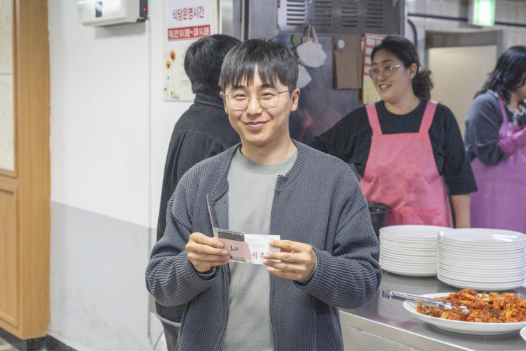 YTo1ODp7czo4OiJGaWxlTmFtZSI7czo0MDoiYmM5YzMyZTgtNTk5Ny00YmJiLWFkMzUtMWE0ZGY4YjIzMWQ4LmpwZyI7czoxMjoiRmlsZURhdGVUaW1lIjtpOjE3NzUzNTc0MTA7czo4OiJGaWxlU2l6ZSI7aToyOTY5NTg2O3M6ODoiRmlsZVR5cGUiO2k6MjtzOjg6Ik1pbWVUeXBlIjtzOjEwOiJpbWFnZS9qcGVnIjtzOjEzOiJTZWN0aW9uc0ZvdW5kIjtzOjMwOiJBTllfVEFHLCBJRkQwLCBUSFVNQk5BSUwsIEVYSUYiO3M6ODoiQ09NUFVURUQiO2E6OTp7czo0OiJodG1sIjtzOjI2OiJ3aWR0aD0iMjQ1MyIgaGVpZ2h0PSIxNjM1IiI7czo2OiJIZWlnaHQiO2k6MTYzNTtzOjU6IldpZHRoIjtpOjI0NTM7czo3OiJJc0NvbG9yIjtpOjE7czoxNzoiQnl0ZU9yZGVyTW90b3JvbGEiO2k6MDtzOjE1OiJBcGVydHVyZUZOdW1iZXIiO3M6NToiZi82LjMiO3M6OToiQ29weXJpZ2h0IjtzOjQ6IllBQkMiO3M6MTg6IlRodW1ibmFpbC5GaWxlVHlwZSI7aToyO3M6MTg6IlRodW1ibmFpbC5NaW1lVHlwZSI7czoxMDoiaW1hZ2UvanBlZyI7fXM6NDoiTWFrZSI7czo0OiJTT05ZIjtzOjU6Ik1vZGVsIjtzOjg6IklMQ0UtN000IjtzOjExOiJYUmVzb2x1dGlvbiI7czo1OiIyNDAvMSI7czoxMToiWVJlc29sdXRpb24iO3M6NToiMjQwLzEiO3M6MTQ6IlJlc29sdXRpb25Vbml0IjtpOjI7czo4OiJTb2Z0d2FyZSI7czo1MDoiQWRvYmUgUGhvdG9zaG9wIExpZ2h0cm9vbSBDbGFzc2ljIDE1LjIgKE1hY2ludG9zaCkiO3M6ODoiRGF0ZVRpbWUiO3M6MTk6IjIwMjY6MDM6MjYgMTA6NTU6MDkiO3M6NjoiQXJ0aXN0IjtzOjc6IllBQkNfU0ciO3M6OToiQ29weXJpZ2h0IjtzOjQ6IllBQkMiO3M6MTY6IkV4aWZfSUZEX1BvaW50ZXIiO2k6MjUyO3M6OToiVEhVTUJOQUlMIjthOjY6e3M6MTE6IkNvbXByZXNzaW9uIjtpOjY7czoxMToiWFJlc29sdXRpb24iO3M6NDoiNzIvMSI7czoxMToiWVJlc29sdXRpb24iO3M6NDoiNzIvMSI7czoxNDoiUmVzb2x1dGlvblVuaXQiO2k6MjtzOjIxOiJKUEVHSW50ZXJjaGFuZ2VGb3JtYXQiO2k6MTAzODtzOjI3OiJKUEVHSW50ZXJjaGFuZ2VGb3JtYXRMZW5ndGgiO2k6MTM2MjM7fXM6MTI6IkV4cG9zdXJlVGltZSI7czo1OiIxLzUwMCI7czo3OiJGTnVtYmVyIjtzOjU6IjYzLzEwIjtzOjE1OiJFeHBvc3VyZVByb2dyYW0iO2k6MTtzOjE1OiJJU09TcGVlZFJhdGluZ3MiO2k6NjQwMDtzOjE5OiJVbmRlZmluZWRUYWc6MHg4ODMwIjtpOjI7czoxOToiVW5kZWZpbmVkVGFnOjB4ODgzMiI7aTo2NDAwO3M6MTE6IkV4aWZWZXJzaW9uIjtzOjQ6IjAyMzIiO3M6MTY6IkRhdGVUaW1lT3JpZ2luYWwiO3M6MTk6IjIwMjY6MDM6MjIgMTc6MTc6MzgiO3M6MTc6IkRhdGVUaW1lRGlnaXRpemVkIjtzOjE5OiIyMDI2OjAzOjIyIDE3OjE3OjM4IjtzOjE5OiJVbmRlZmluZWRUYWc6MHg5MDEwIjtzOjY6IiswOTowMCI7czoxOToiVW5kZWZpbmVkVGFnOjB4OTAxMSI7czo2OiIrMDk6MDAiO3M6MTk6IlVuZGVmaW5lZFRhZzoweDkwMTIiO3M6NjoiKzA5OjAwIjtzOjE3OiJTaHV0dGVyU3BlZWRWYWx1ZSI7czoxNToiODk2NTc4NC8xMDAwMDAwIjtzOjEzOiJBcGVydHVyZVZhbHVlIjtzOjE1OiI1MzEwNzA0LzEwMDAwMDAiO3M6MTU6IkJyaWdodG5lc3NWYWx1ZSI7czo5OiI2MjE0LzI1NjAiO3M6MTc6IkV4cG9zdXJlQmlhc1ZhbHVlIjtzOjQ6IjAvMTAiO3M6MTY6Ik1heEFwZXJ0dXJlVmFsdWUiO3M6ODoiMTAyNC8yNTYiO3M6MTI6Ik1ldGVyaW5nTW9kZSI7aTo1O3M6MTE6IkxpZ2h0U291cmNlIjtpOjA7czo1OiJGbGFzaCI7aToxNjtzOjExOiJGb2NhbExlbmd0aCI7czo2OiI2MzAvMTAiO3M6MTg6IlN1YlNlY1RpbWVPcmlnaW5hbCI7czozOiI5OTciO3M6MTk6IlN1YlNlY1RpbWVEaWdpdGl6ZWQiO3M6MzoiOTk3IjtzOjEwOiJDb2xvclNwYWNlIjtpOjY1NTM1O3M6MjE6IkZvY2FsUGxhbmVYUmVzb2x1dGlvbiI7czoxNDoiNjQ0NDkzMzkvMzI3NjgiO3M6MjE6IkZvY2FsUGxhbmVZUmVzb2x1dGlvbiI7czoxNDoiNjQ0NDkzMzkvMzI3NjgiO3M6MjQ6IkZvY2FsUGxhbmVSZXNvbHV0aW9uVW5pdCI7aTozO3M6MTA6IkZpbGVTb3VyY2UiO3M6MToiAyI7czo5OiJTY2VuZVR5cGUiO3M6MToiASI7czoxNDoiQ3VzdG9tUmVuZGVyZWQiO2k6MDtzOjEyOiJFeHBvc3VyZU1vZGUiO2k6MTtzOjEyOiJXaGl0ZUJhbGFuY2UiO2k6MDtzOjE2OiJEaWdpdGFsWm9vbVJhdGlvIjtzOjU6IjE2LzE2IjtzOjIxOiJGb2NhbExlbmd0aEluMzVtbUZpbG0iO2k6NjM7czoxNjoiU2NlbmVDYXB0dXJlVHlwZSI7aTowO3M6ODoiQ29udHJhc3QiO2k6MDtzOjEwOiJTYXR1cmF0aW9uIjtpOjA7czo5OiJTaGFycG5lc3MiO2k6MDtzOjE5OiJVbmRlZmluZWRUYWc6MHhBNDMyIjthOjQ6e2k6MDtzOjY6IjI0MC8xMCI7aToxO3M6NzoiMTA1MC8xMCI7aToyO3M6NToiNDAvMTAiO2k6MztzOjU6IjQwLzEwIjt9czoxOToiVW5kZWZpbmVkVGFnOjB4QTQzNCI7czoyMDoiRkUgMjQtMTA1bW0gRjQgRyBPU1MiO30=