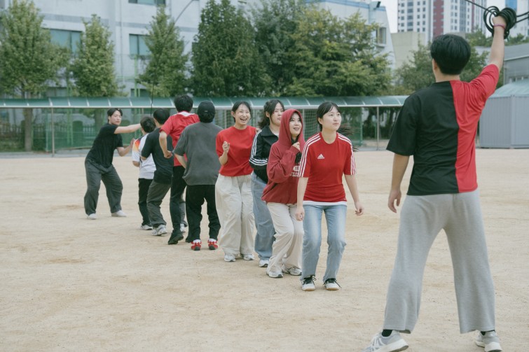 YTo1ODp7czo4OiJGaWxlTmFtZSI7czo0MDoiZDZhNTQ3MDYtMzQwZS00ZWI1LWEzYTAtMmUxNzhlNDlmODYwLmpwZyI7czoxMjoiRmlsZURhdGVUaW1lIjtpOjE3NjA1MTQyNzU7czo4OiJGaWxlU2l6ZSI7aToxNDMxMTgyO3M6ODoiRmlsZVR5cGUiO2k6MjtzOjg6Ik1pbWVUeXBlIjtzOjEwOiJpbWFnZS9qcGVnIjtzOjEzOiJTZWN0aW9uc0ZvdW5kIjtzOjMwOiJBTllfVEFHLCBJRkQwLCBUSFVNQk5BSUwsIEVYSUYiO3M6ODoiQ09NUFVURUQiO2E6OTp7czo0OiJodG1sIjtzOjI2OiJ3aWR0aD0iMTc1MiIgaGVpZ2h0PSIxMTY4IiI7czo2OiJIZWlnaHQiO2k6MTE2ODtzOjU6IldpZHRoIjtpOjE3NTI7czo3OiJJc0NvbG9yIjtpOjE7czoxNzoiQnl0ZU9yZGVyTW90b3JvbGEiO2k6MDtzOjE1OiJBcGVydHVyZUZOdW1iZXIiO3M6NToiZi80LjAiO3M6OToiQ29weXJpZ2h0IjtzOjQ6IllBQkMiO3M6MTg6IlRodW1ibmFpbC5GaWxlVHlwZSI7aToyO3M6MTg6IlRodW1ibmFpbC5NaW1lVHlwZSI7czoxMDoiaW1hZ2UvanBlZyI7fXM6NDoiTWFrZSI7czo0OiJTT05ZIjtzOjU6Ik1vZGVsIjtzOjg6IklMQ0UtN000IjtzOjExOiJYUmVzb2x1dGlvbiI7czo1OiIyNDAvMSI7czoxMToiWVJlc29sdXRpb24iO3M6NToiMjQwLzEiO3M6MTQ6IlJlc29sdXRpb25Vbml0IjtpOjI7czo4OiJTb2Z0d2FyZSI7czo1MjoiQWRvYmUgUGhvdG9zaG9wIExpZ2h0cm9vbSBDbGFzc2ljIDE0LjUuMSAoTWFjaW50b3NoKSI7czo4OiJEYXRlVGltZSI7czoxOToiMjAyNToxMDoxMyAxMzozNDowNSI7czo2OiJBcnRpc3QiO3M6NzoiWUFCQ19TRyI7czo5OiJDb3B5cmlnaHQiO3M6NDoiWUFCQyI7czoxNjoiRXhpZl9JRkRfUG9pbnRlciI7aToyNTQ7czo5OiJUSFVNQk5BSUwiO2E6Njp7czoxMToiQ29tcHJlc3Npb24iO2k6NjtzOjExOiJYUmVzb2x1dGlvbiI7czo0OiI3Mi8xIjtzOjExOiJZUmVzb2x1dGlvbiI7czo0OiI3Mi8xIjtzOjE0OiJSZXNvbHV0aW9uVW5pdCI7aToyO3M6MjE6IkpQRUdJbnRlcmNoYW5nZUZvcm1hdCI7aToxMDQwO3M6Mjc6IkpQRUdJbnRlcmNoYW5nZUZvcm1hdExlbmd0aCI7aToxNTI4NDt9czoxMjoiRXhwb3N1cmVUaW1lIjtzOjU6IjEvMzIwIjtzOjc6IkZOdW1iZXIiO3M6MzoiNC8xIjtzOjE1OiJFeHBvc3VyZVByb2dyYW0iO2k6MTtzOjE1OiJJU09TcGVlZFJhdGluZ3MiO2k6NDAwO3M6MTk6IlVuZGVmaW5lZFRhZzoweDg4MzAiO2k6MjtzOjE5OiJVbmRlZmluZWRUYWc6MHg4ODMyIjtpOjQwMDtzOjExOiJFeGlmVmVyc2lvbiI7czo0OiIwMjMyIjtzOjE2OiJEYXRlVGltZU9yaWdpbmFsIjtzOjE5OiIyMDI1OjEwOjEyIDE1OjM0OjAzIjtzOjE3OiJEYXRlVGltZURpZ2l0aXplZCI7czoxOToiMjAyNToxMDoxMiAxNTozNDowMyI7czoxOToiVW5kZWZpbmVkVGFnOjB4OTAxMCI7czo2OiIrMDk6MDAiO3M6MTk6IlVuZGVmaW5lZFRhZzoweDkwMTEiO3M6NjoiKzA5OjAwIjtzOjE5OiJVbmRlZmluZWRUYWc6MHg5MDEyIjtzOjY6IiswOTowMCI7czoxNzoiU2h1dHRlclNwZWVkVmFsdWUiO3M6MTU6IjgzMjE5MjgvMTAwMDAwMCI7czoxMzoiQXBlcnR1cmVWYWx1ZSI7czozOiI0LzEiO3M6MTU6IkJyaWdodG5lc3NWYWx1ZSI7czoxMDoiMTQ2MjQvMjU2MCI7czoxNzoiRXhwb3N1cmVCaWFzVmFsdWUiO3M6NDoiMC8xMCI7czoxNjoiTWF4QXBlcnR1cmVWYWx1ZSI7czo3OiI3NjAvMjU2IjtzOjEyOiJNZXRlcmluZ01vZGUiO2k6NTtzOjExOiJMaWdodFNvdXJjZSI7aTowO3M6NToiRmxhc2giO2k6MTY7czoxMToiRm9jYWxMZW5ndGgiO3M6NjoiNzAwLzEwIjtzOjE4OiJTdWJTZWNUaW1lT3JpZ2luYWwiO3M6MzoiMDQ5IjtzOjE5OiJTdWJTZWNUaW1lRGlnaXRpemVkIjtzOjM6IjA0OSI7czoxMDoiQ29sb3JTcGFjZSI7aTo2NTUzNTtzOjIxOiJGb2NhbFBsYW5lWFJlc29sdXRpb24iO3M6MTQ6IjY0NDQ5MzM5LzMyNzY4IjtzOjIxOiJGb2NhbFBsYW5lWVJlc29sdXRpb24iO3M6MTQ6IjY0NDQ5MzM5LzMyNzY4IjtzOjI0OiJGb2NhbFBsYW5lUmVzb2x1dGlvblVuaXQiO2k6MztzOjEwOiJGaWxlU291cmNlIjtzOjE6IgMiO3M6OToiU2NlbmVUeXBlIjtzOjE6IgEiO3M6MTQ6IkN1c3RvbVJlbmRlcmVkIjtpOjA7czoxMjoiRXhwb3N1cmVNb2RlIjtpOjE7czoxMjoiV2hpdGVCYWxhbmNlIjtpOjE7czoxNjoiRGlnaXRhbFpvb21SYXRpbyI7czo1OiIxNi8xNiI7czoyMToiRm9jYWxMZW5ndGhJbjM1bW1GaWxtIjtpOjcwO3M6MTY6IlNjZW5lQ2FwdHVyZVR5cGUiO2k6MDtzOjg6IkNvbnRyYXN0IjtpOjA7czoxMDoiU2F0dXJhdGlvbiI7aTowO3M6OToiU2hhcnBuZXNzIjtpOjA7czoxOToiVW5kZWZpbmVkVGFnOjB4QTQzMiI7YTo0OntpOjA7czo2OiIyNDAvMTAiO2k6MTtzOjY6IjcwMC8xMCI7aToyO3M6NToiMjgvMTAiO2k6MztzOjU6IjI4LzEwIjt9czoxOToiVW5kZWZpbmVkVGFnOjB4QTQzNCI7czoyMToiRkUgMjQtNzBtbSBGMi44IEdNIElJIjt9