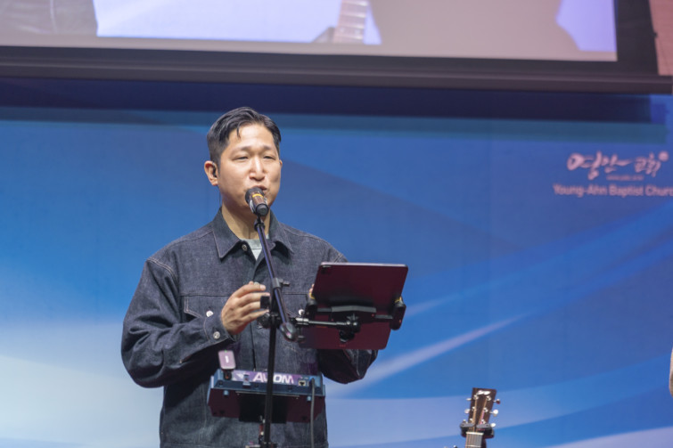 YTo1ODp7czo4OiJGaWxlTmFtZSI7czo0MDoiZmRkMzgxNDgtOWRkMi00YzBjLWJhOWYtYjNlMmNjNmZmZWEwLmpwZyI7czoxMjoiRmlsZURhdGVUaW1lIjtpOjE3NzI5NTMzMTU7czo4OiJGaWxlU2l6ZSI7aTo5MDE1OTc7czo4OiJGaWxlVHlwZSI7aToyO3M6ODoiTWltZVR5cGUiO3M6MTA6ImltYWdlL2pwZWciO3M6MTM6IlNlY3Rpb25zRm91bmQiO3M6MzA6IkFOWV9UQUcsIElGRDAsIFRIVU1CTkFJTCwgRVhJRiI7czo4OiJDT01QVVRFRCI7YTo5OntzOjQ6Imh0bWwiO3M6MjY6IndpZHRoPSIxNzIyIiBoZWlnaHQ9IjExNDgiIjtzOjY6IkhlaWdodCI7aToxMTQ4O3M6NToiV2lkdGgiO2k6MTcyMjtzOjc6IklzQ29sb3IiO2k6MTtzOjE3OiJCeXRlT3JkZXJNb3Rvcm9sYSI7aTowO3M6MTU6IkFwZXJ0dXJlRk51bWJlciI7czo1OiJmLzQuMCI7czo5OiJDb3B5cmlnaHQiO3M6NDoiWUFCQyI7czoxODoiVGh1bWJuYWlsLkZpbGVUeXBlIjtpOjI7czoxODoiVGh1bWJuYWlsLk1pbWVUeXBlIjtzOjEwOiJpbWFnZS9qcGVnIjt9czo0OiJNYWtlIjtzOjQ6IlNPTlkiO3M6NToiTW9kZWwiO3M6ODoiSUxDRS03TTQiO3M6MTE6IlhSZXNvbHV0aW9uIjtzOjU6IjI0MC8xIjtzOjExOiJZUmVzb2x1dGlvbiI7czo1OiIyNDAvMSI7czoxNDoiUmVzb2x1dGlvblVuaXQiO2k6MjtzOjg6IlNvZnR3YXJlIjtzOjUwOiJBZG9iZSBQaG90b3Nob3AgTGlnaHRyb29tIENsYXNzaWMgMTUuMiAoTWFjaW50b3NoKSI7czo4OiJEYXRlVGltZSI7czoxOToiMjAyNjowMzowMyAxMTowNjo1NyI7czo2OiJBcnRpc3QiO3M6NzoiWUFCQ19TRyI7czo5OiJDb3B5cmlnaHQiO3M6NDoiWUFCQyI7czoxNjoiRXhpZl9JRkRfUG9pbnRlciI7aToyNTI7czo5OiJUSFVNQk5BSUwiO2E6Njp7czoxMToiQ29tcHJlc3Npb24iO2k6NjtzOjExOiJYUmVzb2x1dGlvbiI7czo0OiI3Mi8xIjtzOjExOiJZUmVzb2x1dGlvbiI7czo0OiI3Mi8xIjtzOjE0OiJSZXNvbHV0aW9uVW5pdCI7aToyO3M6MjE6IkpQRUdJbnRlcmNoYW5nZUZvcm1hdCI7aToxMDM4O3M6Mjc6IkpQRUdJbnRlcmNoYW5nZUZvcm1hdExlbmd0aCI7aToxMDc5OTt9czoxMjoiRXhwb3N1cmVUaW1lIjtzOjQ6IjEvNjAiO3M6NzoiRk51bWJlciI7czozOiI0LzEiO3M6MTU6IkV4cG9zdXJlUHJvZ3JhbSI7aToxO3M6MTU6IklTT1NwZWVkUmF0aW5ncyI7aToyNTA7czoxOToiVW5kZWZpbmVkVGFnOjB4ODgzMCI7aToyO3M6MTk6IlVuZGVmaW5lZFRhZzoweDg4MzIiO2k6MjUwO3M6MTE6IkV4aWZWZXJzaW9uIjtzOjQ6IjAyMzIiO3M6MTY6IkRhdGVUaW1lT3JpZ2luYWwiO3M6MTk6IjIwMjY6MDM6MDEgMTQ6MzQ6MjAiO3M6MTc6IkRhdGVUaW1lRGlnaXRpemVkIjtzOjE5OiIyMDI2OjAzOjAxIDE0OjM0OjIwIjtzOjE5OiJVbmRlZmluZWRUYWc6MHg5MDEwIjtzOjY6IiswOTowMCI7czoxOToiVW5kZWZpbmVkVGFnOjB4OTAxMSI7czo2OiIrMDk6MDAiO3M6MTk6IlVuZGVmaW5lZFRhZzoweDkwMTIiO3M6NjoiKzA5OjAwIjtzOjE3OiJTaHV0dGVyU3BlZWRWYWx1ZSI7czoxNToiNTkwNjg5MS8xMDAwMDAwIjtzOjEzOiJBcGVydHVyZVZhbHVlIjtzOjM6IjQvMSI7czoxNToiQnJpZ2h0bmVzc1ZhbHVlIjtzOjk6Ijc2NzQvMjU2MCI7czoxNzoiRXhwb3N1cmVCaWFzVmFsdWUiO3M6NDoiMC8xMCI7czoxNjoiTWF4QXBlcnR1cmVWYWx1ZSI7czo4OiIxMDI0LzI1NiI7czoxMjoiTWV0ZXJpbmdNb2RlIjtpOjU7czoxMToiTGlnaHRTb3VyY2UiO2k6MDtzOjU6IkZsYXNoIjtpOjE2O3M6MTE6IkZvY2FsTGVuZ3RoIjtzOjc6IjIwMDAvMTAiO3M6MTg6IlN1YlNlY1RpbWVPcmlnaW5hbCI7czozOiI2MzciO3M6MTk6IlN1YlNlY1RpbWVEaWdpdGl6ZWQiO3M6MzoiNjM3IjtzOjEwOiJDb2xvclNwYWNlIjtpOjY1NTM1O3M6MjE6IkZvY2FsUGxhbmVYUmVzb2x1dGlvbiI7czoxNDoiNjQ0NDkzMzkvMzI3NjgiO3M6MjE6IkZvY2FsUGxhbmVZUmVzb2x1dGlvbiI7czoxNDoiNjQ0NDkzMzkvMzI3NjgiO3M6MjQ6IkZvY2FsUGxhbmVSZXNvbHV0aW9uVW5pdCI7aTozO3M6MTA6IkZpbGVTb3VyY2UiO3M6MToiAyI7czo5OiJTY2VuZVR5cGUiO3M6MToiASI7czoxNDoiQ3VzdG9tUmVuZGVyZWQiO2k6MDtzOjEyOiJFeHBvc3VyZU1vZGUiO2k6MTtzOjEyOiJXaGl0ZUJhbGFuY2UiO2k6MDtzOjE2OiJEaWdpdGFsWm9vbVJhdGlvIjtzOjU6IjE2LzE2IjtzOjIxOiJGb2NhbExlbmd0aEluMzVtbUZpbG0iO2k6MjAwO3M6MTY6IlNjZW5lQ2FwdHVyZVR5cGUiO2k6MDtzOjg6IkNvbnRyYXN0IjtpOjA7czoxMDoiU2F0dXJhdGlvbiI7aTowO3M6OToiU2hhcnBuZXNzIjtpOjA7czoxOToiVW5kZWZpbmVkVGFnOjB4QTQzMiI7YTo0OntpOjA7czo2OiI3MDAvMTAiO2k6MTtzOjc6IjIwMDAvMTAiO2k6MjtzOjU6IjQwLzEwIjtpOjM7czo1OiI0MC8xMCI7fXM6MTk6IlVuZGVmaW5lZFRhZzoweEE0MzQiO3M6MjA6IkZFIDcwLTIwMG1tIEY0IEcgT1NTIjt9