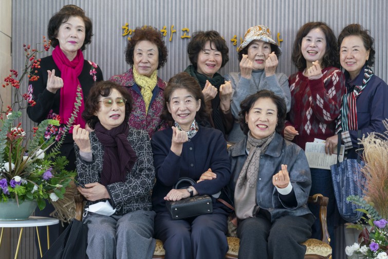 YTo1NDp7czo4OiJGaWxlTmFtZSI7czo0MDoiMWI2MjAyNWMtNTM4ZS00NjRmLWIzNTUtZDBmYzAwZWIyZjA0LmpwZyI7czoxMjoiRmlsZURhdGVUaW1lIjtpOjE3NjIyNDU5MjY7czo4OiJGaWxlU2l6ZSI7aToxNDUxMzI5O3M6ODoiRmlsZVR5cGUiO2k6MjtzOjg6Ik1pbWVUeXBlIjtzOjEwOiJpbWFnZS9qcGVnIjtzOjEzOiJTZWN0aW9uc0ZvdW5kIjtzOjMwOiJBTllfVEFHLCBJRkQwLCBUSFVNQk5BSUwsIEVYSUYiO3M6ODoiQ09NUFVURUQiO2E6ODp7czo0OiJodG1sIjtzOjI2OiJ3aWR0aD0iMTU0OCIgaGVpZ2h0PSIxMDMzIiI7czo2OiJIZWlnaHQiO2k6MTAzMztzOjU6IldpZHRoIjtpOjE1NDg7czo3OiJJc0NvbG9yIjtpOjE7czoxNzoiQnl0ZU9yZGVyTW90b3JvbGEiO2k6MDtzOjE1OiJBcGVydHVyZUZOdW1iZXIiO3M6NToiZi8yLjgiO3M6MTg6IlRodW1ibmFpbC5GaWxlVHlwZSI7aToyO3M6MTg6IlRodW1ibmFpbC5NaW1lVHlwZSI7czoxMDoiaW1hZ2UvanBlZyI7fXM6NDoiTWFrZSI7czo0OiJTT05ZIjtzOjU6Ik1vZGVsIjtzOjk6IklMQ0UtN1JNMyI7czoxMToiWFJlc29sdXRpb24iO3M6NToiMjQwLzEiO3M6MTE6IllSZXNvbHV0aW9uIjtzOjU6IjI0MC8xIjtzOjE0OiJSZXNvbHV0aW9uVW5pdCI7aToyO3M6ODoiU29mdHdhcmUiO3M6NTA6IkFkb2JlIFBob3Rvc2hvcCBMaWdodHJvb20gQ2xhc3NpYyAxNS4wIChNYWNpbnRvc2gpIjtzOjg6IkRhdGVUaW1lIjtzOjE5OiIyMDI1OjExOjA0IDE0OjA4OjA1IjtzOjE2OiJFeGlmX0lGRF9Qb2ludGVyIjtpOjIxNDtzOjk6IlRIVU1CTkFJTCI7YTo2OntzOjExOiJDb21wcmVzc2lvbiI7aTo2O3M6MTE6IlhSZXNvbHV0aW9uIjtzOjQ6IjcyLzEiO3M6MTE6IllSZXNvbHV0aW9uIjtzOjQ6IjcyLzEiO3M6MTQ6IlJlc29sdXRpb25Vbml0IjtpOjI7czoyMToiSlBFR0ludGVyY2hhbmdlRm9ybWF0IjtpOjk3NjtzOjI3OiJKUEVHSW50ZXJjaGFuZ2VGb3JtYXRMZW5ndGgiO2k6MTk4MDg7fXM6MTI6IkV4cG9zdXJlVGltZSI7czo1OiIxLzI1MCI7czo3OiJGTnVtYmVyIjtzOjU6IjI4LzEwIjtzOjE1OiJFeHBvc3VyZVByb2dyYW0iO2k6MTtzOjE1OiJJU09TcGVlZFJhdGluZ3MiO2k6NjQwO3M6MTk6IlVuZGVmaW5lZFRhZzoweDg4MzAiO2k6MjtzOjE5OiJVbmRlZmluZWRUYWc6MHg4ODMyIjtpOjY0MDtzOjExOiJFeGlmVmVyc2lvbiI7czo0OiIwMjMxIjtzOjE2OiJEYXRlVGltZU9yaWdpbmFsIjtzOjE5OiIyMDI1OjExOjAyIDA5OjI3OjQ4IjtzOjE3OiJEYXRlVGltZURpZ2l0aXplZCI7czoxOToiMjAyNToxMTowMiAwOToyNzo0OCI7czoxOToiVW5kZWZpbmVkVGFnOjB4OTAxMCI7czo2OiIrMDk6MDAiO3M6MTk6IlVuZGVmaW5lZFRhZzoweDkwMTEiO3M6NjoiKzA5OjAwIjtzOjE5OiJVbmRlZmluZWRUYWc6MHg5MDEyIjtzOjY6IiswOTowMCI7czoxNzoiU2h1dHRlclNwZWVkVmFsdWUiO3M6MTU6Ijc5NjU3ODQvMTAwMDAwMCI7czoxMzoiQXBlcnR1cmVWYWx1ZSI7czoxNToiMjk3MDg1NC8xMDAwMDAwIjtzOjE1OiJCcmlnaHRuZXNzVmFsdWUiO3M6OToiNjUzNC8yNTYwIjtzOjE3OiJFeHBvc3VyZUJpYXNWYWx1ZSI7czo0OiIwLzEwIjtzOjE2OiJNYXhBcGVydHVyZVZhbHVlIjtzOjc6Ijc2MC8yNTYiO3M6MTI6Ik1ldGVyaW5nTW9kZSI7aTo1O3M6MTE6IkxpZ2h0U291cmNlIjtpOjA7czo1OiJGbGFzaCI7aToxMztzOjExOiJGb2NhbExlbmd0aCI7czo2OiI1MTAvMTAiO3M6MTA6IkNvbG9yU3BhY2UiO2k6NjU1MzU7czoyMToiRm9jYWxQbGFuZVhSZXNvbHV0aW9uIjtzOjE0OiI3MDkyNDEzNC8zMjc2OCI7czoyMToiRm9jYWxQbGFuZVlSZXNvbHV0aW9uIjtzOjE0OiI3MDkyNDEzNC8zMjc2OCI7czoyNDoiRm9jYWxQbGFuZVJlc29sdXRpb25Vbml0IjtpOjM7czoxMDoiRmlsZVNvdXJjZSI7czoxOiIDIjtzOjk6IlNjZW5lVHlwZSI7czoxOiIBIjtzOjE0OiJDdXN0b21SZW5kZXJlZCI7aTowO3M6MTI6IkV4cG9zdXJlTW9kZSI7aToxO3M6MTI6IldoaXRlQmFsYW5jZSI7aTowO3M6MTY6IkRpZ2l0YWxab29tUmF0aW8iO3M6NToiMTYvMTYiO3M6MjE6IkZvY2FsTGVuZ3RoSW4zNW1tRmlsbSI7aTo1MTtzOjE2OiJTY2VuZUNhcHR1cmVUeXBlIjtpOjA7czo4OiJDb250cmFzdCI7aTowO3M6MTA6IlNhdHVyYXRpb24iO2k6MDtzOjk6IlNoYXJwbmVzcyI7aTowO3M6MTk6IlVuZGVmaW5lZFRhZzoweEE0MzIiO2E6NDp7aTowO3M6NjoiMjQwLzEwIjtpOjE7czo2OiI3MDAvMTAiO2k6MjtzOjU6IjI4LzEwIjtpOjM7czo1OiIyOC8xMCI7fXM6MTk6IlVuZGVmaW5lZFRhZzoweEE0MzQiO3M6MjE6IkZFIDI0LTcwbW0gRjIuOCBHTSBJSSI7fQ==