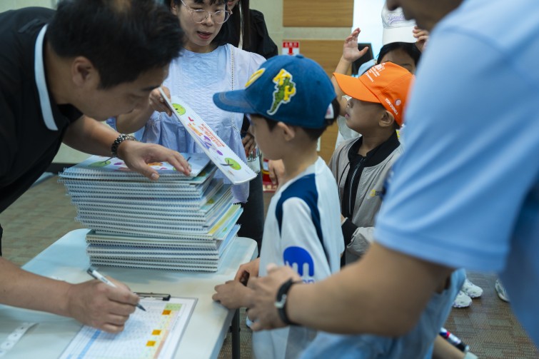 YTo1ODp7czo4OiJGaWxlTmFtZSI7czo0MDoiMWU0MTRhMmItM2QzNC00MGI4LTg2NmMtNWVkOWNlZjU2Y2VlLmpwZyI7czoxMjoiRmlsZURhdGVUaW1lIjtpOjE3NTg1OTc5NDQ7czo4OiJGaWxlU2l6ZSI7aToyNjc0MDExO3M6ODoiRmlsZVR5cGUiO2k6MjtzOjg6Ik1pbWVUeXBlIjtzOjEwOiJpbWFnZS9qcGVnIjtzOjEzOiJTZWN0aW9uc0ZvdW5kIjtzOjMwOiJBTllfVEFHLCBJRkQwLCBUSFVNQk5BSUwsIEVYSUYiO3M6ODoiQ09NUFVURUQiO2E6OTp7czo0OiJodG1sIjtzOjI2OiJ3aWR0aD0iMjcwOCIgaGVpZ2h0PSIxODA1IiI7czo2OiJIZWlnaHQiO2k6MTgwNTtzOjU6IldpZHRoIjtpOjI3MDg7czo3OiJJc0NvbG9yIjtpOjE7czoxNzoiQnl0ZU9yZGVyTW90b3JvbGEiO2k6MDtzOjE1OiJBcGVydHVyZUZOdW1iZXIiO3M6NToiZi8yLjgiO3M6OToiQ29weXJpZ2h0IjtzOjQ6IllBQkMiO3M6MTg6IlRodW1ibmFpbC5GaWxlVHlwZSI7aToyO3M6MTg6IlRodW1ibmFpbC5NaW1lVHlwZSI7czoxMDoiaW1hZ2UvanBlZyI7fXM6NDoiTWFrZSI7czo0OiJTT05ZIjtzOjU6Ik1vZGVsIjtzOjg6IklMQ0UtN000IjtzOjExOiJYUmVzb2x1dGlvbiI7czo1OiIyNDAvMSI7czoxMToiWVJlc29sdXRpb24iO3M6NToiMjQwLzEiO3M6MTQ6IlJlc29sdXRpb25Vbml0IjtpOjI7czo4OiJTb2Z0d2FyZSI7czo1MjoiQWRvYmUgUGhvdG9zaG9wIExpZ2h0cm9vbSBDbGFzc2ljIDE0LjEuMSAoTWFjaW50b3NoKSI7czo4OiJEYXRlVGltZSI7czoxOToiMjAyNTowOToyMyAxMjoxNTo1NyI7czo2OiJBcnRpc3QiO3M6NzoiWUFCQ19TRyI7czo5OiJDb3B5cmlnaHQiO3M6NDoiWUFCQyI7czoxNjoiRXhpZl9JRkRfUG9pbnRlciI7aToyNTQ7czo5OiJUSFVNQk5BSUwiO2E6Njp7czoxMToiQ29tcHJlc3Npb24iO2k6NjtzOjExOiJYUmVzb2x1dGlvbiI7czo0OiI3Mi8xIjtzOjExOiJZUmVzb2x1dGlvbiI7czo0OiI3Mi8xIjtzOjE0OiJSZXNvbHV0aW9uVW5pdCI7aToyO3M6MjE6IkpQRUdJbnRlcmNoYW5nZUZvcm1hdCI7aToxMDQwO3M6Mjc6IkpQRUdJbnRlcmNoYW5nZUZvcm1hdExlbmd0aCI7aToxNjcxMjt9czoxMjoiRXhwb3N1cmVUaW1lIjtzOjU6IjEvMjAwIjtzOjc6IkZOdW1iZXIiO3M6NToiMjgvMTAiO3M6MTU6IkV4cG9zdXJlUHJvZ3JhbSI7aToxO3M6MTU6IklTT1NwZWVkUmF0aW5ncyI7aTo2NDA7czoxOToiVW5kZWZpbmVkVGFnOjB4ODgzMCI7aToyO3M6MTk6IlVuZGVmaW5lZFRhZzoweDg4MzIiO2k6NjQwO3M6MTE6IkV4aWZWZXJzaW9uIjtzOjQ6IjAyMzIiO3M6MTY6IkRhdGVUaW1lT3JpZ2luYWwiO3M6MTk6IjIwMjU6MDk6MjEgMTM6MTQ6MTciO3M6MTc6IkRhdGVUaW1lRGlnaXRpemVkIjtzOjE5OiIyMDI1OjA5OjIxIDEzOjE0OjE3IjtzOjE5OiJVbmRlZmluZWRUYWc6MHg5MDEwIjtzOjY6IiswOTowMCI7czoxOToiVW5kZWZpbmVkVGFnOjB4OTAxMSI7czo2OiIrMDk6MDAiO3M6MTk6IlVuZGVmaW5lZFRhZzoweDkwMTIiO3M6NjoiKzA5OjAwIjtzOjE3OiJTaHV0dGVyU3BlZWRWYWx1ZSI7czoxNToiNzY0Mzg1Ni8xMDAwMDAwIjtzOjEzOiJBcGVydHVyZVZhbHVlIjtzOjE1OiIyOTcwODU0LzEwMDAwMDAiO3M6MTU6IkJyaWdodG5lc3NWYWx1ZSI7czo5OiI3NDA0LzI1NjAiO3M6MTc6IkV4cG9zdXJlQmlhc1ZhbHVlIjtzOjQ6IjAvMTAiO3M6MTY6Ik1heEFwZXJ0dXJlVmFsdWUiO3M6NzoiNzYwLzI1NiI7czoxMjoiTWV0ZXJpbmdNb2RlIjtpOjU7czoxMToiTGlnaHRTb3VyY2UiO2k6MjU1O3M6NToiRmxhc2giO2k6MTY7czoxMToiRm9jYWxMZW5ndGgiO3M6NjoiMzYwLzEwIjtzOjE4OiJTdWJTZWNUaW1lT3JpZ2luYWwiO3M6MzoiNjc4IjtzOjE5OiJTdWJTZWNUaW1lRGlnaXRpemVkIjtzOjM6IjY3OCI7czoxMDoiQ29sb3JTcGFjZSI7aTo2NTUzNTtzOjIxOiJGb2NhbFBsYW5lWFJlc29sdXRpb24iO3M6MTQ6IjY0NDQ5MzM5LzMyNzY4IjtzOjIxOiJGb2NhbFBsYW5lWVJlc29sdXRpb24iO3M6MTQ6IjY0NDQ5MzM5LzMyNzY4IjtzOjI0OiJGb2NhbFBsYW5lUmVzb2x1dGlvblVuaXQiO2k6MztzOjEwOiJGaWxlU291cmNlIjtzOjE6IgMiO3M6OToiU2NlbmVUeXBlIjtzOjE6IgEiO3M6MTQ6IkN1c3RvbVJlbmRlcmVkIjtpOjA7czoxMjoiRXhwb3N1cmVNb2RlIjtpOjE7czoxMjoiV2hpdGVCYWxhbmNlIjtpOjE7czoxNjoiRGlnaXRhbFpvb21SYXRpbyI7czo1OiIxNi8xNiI7czoyMToiRm9jYWxMZW5ndGhJbjM1bW1GaWxtIjtpOjM2O3M6MTY6IlNjZW5lQ2FwdHVyZVR5cGUiO2k6MDtzOjg6IkNvbnRyYXN0IjtpOjA7czoxMDoiU2F0dXJhdGlvbiI7aTowO3M6OToiU2hhcnBuZXNzIjtpOjA7czoxOToiVW5kZWZpbmVkVGFnOjB4QTQzMiI7YTo0OntpOjA7czo2OiIyNDAvMTAiO2k6MTtzOjY6IjcwMC8xMCI7aToyO3M6NToiMjgvMTAiO2k6MztzOjU6IjI4LzEwIjt9czoxOToiVW5kZWZpbmVkVGFnOjB4QTQzNCI7czoyMToiRkUgMjQtNzBtbSBGMi44IEdNIElJIjt9