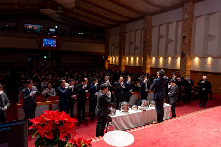 YTo1Njp7czo4OiJGaWxlTmFtZSI7czo0MDoiMWVhZTNiZDAtMWJkOC00ZjZiLTlkMjQtMzAyMjRiMGQ1Nzk4LmpwZyI7czoxMjoiRmlsZURhdGVUaW1lIjtpOjE3MDQyNTk3MTM7czo4OiJGaWxlU2l6ZSI7aToyODMyMzYwO3M6ODoiRmlsZVR5cGUiO2k6MjtzOjg6Ik1pbWVUeXBlIjtzOjEwOiJpbWFnZS9qcGVnIjtzOjEzOiJTZWN0aW9uc0ZvdW5kIjtzOjMwOiJBTllfVEFHLCBJRkQwLCBUSFVNQk5BSUwsIEVYSUYiO3M6ODoiQ09NUFVURUQiO2E6ODp7czo0OiJodG1sIjtzOjI2OiJ3aWR0aD0iNjYyNiIgaGVpZ2h0PSI0NDE3IiI7czo2OiJIZWlnaHQiO2k6NDQxNztzOjU6IldpZHRoIjtpOjY2MjY7czo3OiJJc0NvbG9yIjtpOjE7czoxNzoiQnl0ZU9yZGVyTW90b3JvbGEiO2k6MDtzOjE1OiJBcGVydHVyZUZOdW1iZXIiO3M6NToiZi80LjAiO3M6MTg6IlRodW1ibmFpbC5GaWxlVHlwZSI7aToyO3M6MTg6IlRodW1ibmFpbC5NaW1lVHlwZSI7czoxMDoiaW1hZ2UvanBlZyI7fXM6NDoiTWFrZSI7czo0OiJTT05ZIjtzOjU6Ik1vZGVsIjtzOjg6IklMQ0UtN000IjtzOjExOiJYUmVzb2x1dGlvbiI7czo1OiIyNDAvMSI7czoxMToiWVJlc29sdXRpb24iO3M6NToiMjQwLzEiO3M6MTQ6IlJlc29sdXRpb25Vbml0IjtpOjI7czo4OiJTb2Z0d2FyZSI7czo1MjoiQWRvYmUgUGhvdG9zaG9wIExpZ2h0cm9vbSBDbGFzc2ljIDEzLjAuMiAoTWFjaW50b3NoKSI7czo4OiJEYXRlVGltZSI7czoxOToiMjAyNDowMTowMyAxMDo0NDoxMiI7czoxNjoiRXhpZl9JRkRfUG9pbnRlciI7aToyMTY7czo5OiJUSFVNQk5BSUwiO2E6Njp7czoxMToiQ29tcHJlc3Npb24iO2k6NjtzOjExOiJYUmVzb2x1dGlvbiI7czo0OiI3Mi8xIjtzOjExOiJZUmVzb2x1dGlvbiI7czo0OiI3Mi8xIjtzOjE0OiJSZXNvbHV0aW9uVW5pdCI7aToyO3M6MjE6IkpQRUdJbnRlcmNoYW5nZUZvcm1hdCI7aToxMDAyO3M6Mjc6IkpQRUdJbnRlcmNoYW5nZUZvcm1hdExlbmd0aCI7aToxNTU3MTt9czoxMjoiRXhwb3N1cmVUaW1lIjtzOjU6IjEvMTAwIjtzOjc6IkZOdW1iZXIiO3M6MzoiNC8xIjtzOjE1OiJFeHBvc3VyZVByb2dyYW0iO2k6MTtzOjE1OiJJU09TcGVlZFJhdGluZ3MiO2k6MTI1MDtzOjE5OiJVbmRlZmluZWRUYWc6MHg4ODMwIjtpOjI7czoxOToiVW5kZWZpbmVkVGFnOjB4ODgzMiI7aToxMjUwO3M6MTE6IkV4aWZWZXJzaW9uIjtzOjQ6IjAyMzIiO3M6MTY6IkRhdGVUaW1lT3JpZ2luYWwiO3M6MTk6IjIwMjM6MTI6MzEgMjM6NTg6MjIiO3M6MTc6IkRhdGVUaW1lRGlnaXRpemVkIjtzOjE5OiIyMDIzOjEyOjMxIDIzOjU4OjIyIjtzOjE5OiJVbmRlZmluZWRUYWc6MHg5MDEwIjtzOjY6IiswOTowMCI7czoxOToiVW5kZWZpbmVkVGFnOjB4OTAxMSI7czo2OiIrMDk6MDAiO3M6MTk6IlVuZGVmaW5lZFRhZzoweDkwMTIiO3M6NjoiKzA5OjAwIjtzOjE3OiJTaHV0dGVyU3BlZWRWYWx1ZSI7czoxNToiNjY0Mzg1Ni8xMDAwMDAwIjtzOjEzOiJBcGVydHVyZVZhbHVlIjtzOjM6IjQvMSI7czoxNToiQnJpZ2h0bmVzc1ZhbHVlIjtzOjk6Ii0zMDYvMjU2MCI7czoxNzoiRXhwb3N1cmVCaWFzVmFsdWUiO3M6NDoiMC8xMCI7czoxNjoiTWF4QXBlcnR1cmVWYWx1ZSI7czo4OiIxMDI0LzI1NiI7czoxMjoiTWV0ZXJpbmdNb2RlIjtpOjU7czoxMToiTGlnaHRTb3VyY2UiO2k6MDtzOjU6IkZsYXNoIjtpOjE2O3M6MTE6IkZvY2FsTGVuZ3RoIjtzOjY6IjI0MC8xMCI7czoxODoiU3ViU2VjVGltZU9yaWdpbmFsIjtzOjM6IjMxNyI7czoxOToiU3ViU2VjVGltZURpZ2l0aXplZCI7czozOiIzMTciO3M6MTA6IkNvbG9yU3BhY2UiO2k6MTtzOjIxOiJGb2NhbFBsYW5lWFJlc29sdXRpb24iO3M6MTQ6IjY0NDQ5MzM5LzMyNzY4IjtzOjIxOiJGb2NhbFBsYW5lWVJlc29sdXRpb24iO3M6MTQ6IjY0NDQ5MzM5LzMyNzY4IjtzOjI0OiJGb2NhbFBsYW5lUmVzb2x1dGlvblVuaXQiO2k6MztzOjEwOiJGaWxlU291cmNlIjtzOjE6IgMiO3M6OToiU2NlbmVUeXBlIjtzOjE6IgEiO3M6MTQ6IkN1c3RvbVJlbmRlcmVkIjtpOjA7czoxMjoiRXhwb3N1cmVNb2RlIjtpOjE7czoxMjoiV2hpdGVCYWxhbmNlIjtpOjE7czoxNjoiRGlnaXRhbFpvb21SYXRpbyI7czo1OiIxNi8xNiI7czoyMToiRm9jYWxMZW5ndGhJbjM1bW1GaWxtIjtpOjI0O3M6MTY6IlNjZW5lQ2FwdHVyZVR5cGUiO2k6MDtzOjg6IkNvbnRyYXN0IjtpOjA7czoxMDoiU2F0dXJhdGlvbiI7aTowO3M6OToiU2hhcnBuZXNzIjtpOjA7czoxOToiVW5kZWZpbmVkVGFnOjB4QTQzMiI7YTo0OntpOjA7czo2OiIyNDAvMTAiO2k6MTtzOjc6IjEwNTAvMTAiO2k6MjtzOjU6IjQwLzEwIjtpOjM7czo1OiI0MC8xMCI7fXM6MTk6IlVuZGVmaW5lZFRhZzoweEE0MzQiO3M6MjA6IkZFIDI0LTEwNW1tIEY0IEcgT1NTIjt9