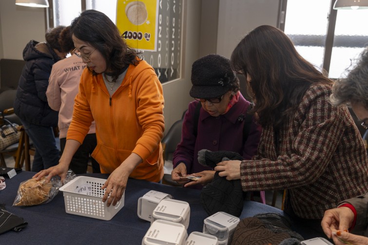 YTo1ODp7czo4OiJGaWxlTmFtZSI7czo0MDoiMWYwZmIyMDAtMTgyNy00Y2NkLWJhNzgtNzZiYzhhMmY1Y2MyLmpwZyI7czoxMjoiRmlsZURhdGVUaW1lIjtpOjE3NjQzMTg1ODA7czo4OiJGaWxlU2l6ZSI7aToxNDYxODk5O3M6ODoiRmlsZVR5cGUiO2k6MjtzOjg6Ik1pbWVUeXBlIjtzOjEwOiJpbWFnZS9qcGVnIjtzOjEzOiJTZWN0aW9uc0ZvdW5kIjtzOjMwOiJBTllfVEFHLCBJRkQwLCBUSFVNQk5BSUwsIEVYSUYiO3M6ODoiQ09NUFVURUQiO2E6OTp7czo0OiJodG1sIjtzOjI2OiJ3aWR0aD0iMTc0MyIgaGVpZ2h0PSIxMTYyIiI7czo2OiJIZWlnaHQiO2k6MTE2MjtzOjU6IldpZHRoIjtpOjE3NDM7czo3OiJJc0NvbG9yIjtpOjE7czoxNzoiQnl0ZU9yZGVyTW90b3JvbGEiO2k6MDtzOjE1OiJBcGVydHVyZUZOdW1iZXIiO3M6NToiZi80LjAiO3M6OToiQ29weXJpZ2h0IjtzOjQ6IllBQkMiO3M6MTg6IlRodW1ibmFpbC5GaWxlVHlwZSI7aToyO3M6MTg6IlRodW1ibmFpbC5NaW1lVHlwZSI7czoxMDoiaW1hZ2UvanBlZyI7fXM6NDoiTWFrZSI7czo0OiJTT05ZIjtzOjU6Ik1vZGVsIjtzOjg6IklMQ0UtN000IjtzOjExOiJYUmVzb2x1dGlvbiI7czo1OiIyNDAvMSI7czoxMToiWVJlc29sdXRpb24iO3M6NToiMjQwLzEiO3M6MTQ6IlJlc29sdXRpb25Vbml0IjtpOjI7czo4OiJTb2Z0d2FyZSI7czo1MjoiQWRvYmUgUGhvdG9zaG9wIExpZ2h0cm9vbSBDbGFzc2ljIDE1LjAuMSAoTWFjaW50b3NoKSI7czo4OiJEYXRlVGltZSI7czoxOToiMjAyNToxMToyOCAxNzowMjoyMiI7czo2OiJBcnRpc3QiO3M6NzoiWUFCQ19TRyI7czo5OiJDb3B5cmlnaHQiO3M6NDoiWUFCQyI7czoxNjoiRXhpZl9JRkRfUG9pbnRlciI7aToyNTQ7czo5OiJUSFVNQk5BSUwiO2E6Njp7czoxMToiQ29tcHJlc3Npb24iO2k6NjtzOjExOiJYUmVzb2x1dGlvbiI7czo0OiI3Mi8xIjtzOjExOiJZUmVzb2x1dGlvbiI7czo0OiI3Mi8xIjtzOjE0OiJSZXNvbHV0aW9uVW5pdCI7aToyO3M6MjE6IkpQRUdJbnRlcmNoYW5nZUZvcm1hdCI7aToxMDQwO3M6Mjc6IkpQRUdJbnRlcmNoYW5nZUZvcm1hdExlbmd0aCI7aToxNTc1Mzt9czoxMjoiRXhwb3N1cmVUaW1lIjtzOjU6IjEvMjAwIjtzOjc6IkZOdW1iZXIiO3M6MzoiNC8xIjtzOjE1OiJFeHBvc3VyZVByb2dyYW0iO2k6MTtzOjE1OiJJU09TcGVlZFJhdGluZ3MiO2k6MzIwO3M6MTk6IlVuZGVmaW5lZFRhZzoweDg4MzAiO2k6MjtzOjE5OiJVbmRlZmluZWRUYWc6MHg4ODMyIjtpOjMyMDtzOjExOiJFeGlmVmVyc2lvbiI7czo0OiIwMjMyIjtzOjE2OiJEYXRlVGltZU9yaWdpbmFsIjtzOjE5OiIyMDI1OjExOjI4IDExOjU5OjE0IjtzOjE3OiJEYXRlVGltZURpZ2l0aXplZCI7czoxOToiMjAyNToxMToyOCAxMTo1OToxNCI7czoxOToiVW5kZWZpbmVkVGFnOjB4OTAxMCI7czo2OiIrMDk6MDAiO3M6MTk6IlVuZGVmaW5lZFRhZzoweDkwMTEiO3M6NjoiKzA5OjAwIjtzOjE5OiJVbmRlZmluZWRUYWc6MHg5MDEyIjtzOjY6IiswOTowMCI7czoxNzoiU2h1dHRlclNwZWVkVmFsdWUiO3M6MTU6Ijc2NDM4NTYvMTAwMDAwMCI7czoxMzoiQXBlcnR1cmVWYWx1ZSI7czozOiI0LzEiO3M6MTU6IkJyaWdodG5lc3NWYWx1ZSI7czo5OiI2MDE0LzI1NjAiO3M6MTc6IkV4cG9zdXJlQmlhc1ZhbHVlIjtzOjQ6IjAvMTAiO3M6MTY6Ik1heEFwZXJ0dXJlVmFsdWUiO3M6ODoiMTAyNC8yNTYiO3M6MTI6Ik1ldGVyaW5nTW9kZSI7aTo1O3M6MTE6IkxpZ2h0U291cmNlIjtpOjA7czo1OiJGbGFzaCI7aToxMztzOjExOiJGb2NhbExlbmd0aCI7czo2OiIzMzAvMTAiO3M6MTg6IlN1YlNlY1RpbWVPcmlnaW5hbCI7czozOiI1MjYiO3M6MTk6IlN1YlNlY1RpbWVEaWdpdGl6ZWQiO3M6MzoiNTI2IjtzOjEwOiJDb2xvclNwYWNlIjtpOjY1NTM1O3M6MjE6IkZvY2FsUGxhbmVYUmVzb2x1dGlvbiI7czoxNDoiNjQ0NDkzMzkvMzI3NjgiO3M6MjE6IkZvY2FsUGxhbmVZUmVzb2x1dGlvbiI7czoxNDoiNjQ0NDkzMzkvMzI3NjgiO3M6MjQ6IkZvY2FsUGxhbmVSZXNvbHV0aW9uVW5pdCI7aTozO3M6MTA6IkZpbGVTb3VyY2UiO3M6MToiAyI7czo5OiJTY2VuZVR5cGUiO3M6MToiASI7czoxNDoiQ3VzdG9tUmVuZGVyZWQiO2k6MDtzOjEyOiJFeHBvc3VyZU1vZGUiO2k6MTtzOjEyOiJXaGl0ZUJhbGFuY2UiO2k6MTtzOjE2OiJEaWdpdGFsWm9vbVJhdGlvIjtzOjU6IjE2LzE2IjtzOjIxOiJGb2NhbExlbmd0aEluMzVtbUZpbG0iO2k6MzM7czoxNjoiU2NlbmVDYXB0dXJlVHlwZSI7aTowO3M6ODoiQ29udHJhc3QiO2k6MDtzOjEwOiJTYXR1cmF0aW9uIjtpOjA7czo5OiJTaGFycG5lc3MiO2k6MDtzOjE5OiJVbmRlZmluZWRUYWc6MHhBNDMyIjthOjQ6e2k6MDtzOjY6IjI0MC8xMCI7aToxO3M6NzoiMTA1MC8xMCI7aToyO3M6NToiNDAvMTAiO2k6MztzOjU6IjQwLzEwIjt9czoxOToiVW5kZWZpbmVkVGFnOjB4QTQzNCI7czoyMDoiRkUgMjQtMTA1bW0gRjQgRyBPU1MiO30=