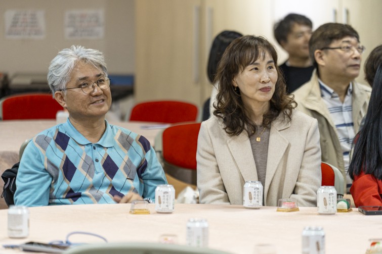 YTo1ODp7czo4OiJGaWxlTmFtZSI7czo0MDoiMjMyN2U1ZWMtNzNiYy00ODNkLWFjOTMtZmI4ZDAwNDg4YWQ5LmpwZyI7czoxMjoiRmlsZURhdGVUaW1lIjtpOjE3NjM0NTE2OTA7czo4OiJGaWxlU2l6ZSI7aToxMzg3MDMxO3M6ODoiRmlsZVR5cGUiO2k6MjtzOjg6Ik1pbWVUeXBlIjtzOjEwOiJpbWFnZS9qcGVnIjtzOjEzOiJTZWN0aW9uc0ZvdW5kIjtzOjMwOiJBTllfVEFHLCBJRkQwLCBUSFVNQk5BSUwsIEVYSUYiO3M6ODoiQ09NUFVURUQiO2E6OTp7czo0OiJodG1sIjtzOjI2OiJ3aWR0aD0iMTc1MCIgaGVpZ2h0PSIxMTY3IiI7czo2OiJIZWlnaHQiO2k6MTE2NztzOjU6IldpZHRoIjtpOjE3NTA7czo3OiJJc0NvbG9yIjtpOjE7czoxNzoiQnl0ZU9yZGVyTW90b3JvbGEiO2k6MDtzOjE1OiJBcGVydHVyZUZOdW1iZXIiO3M6NToiZi80LjAiO3M6OToiQ29weXJpZ2h0IjtzOjQ6IllBQkMiO3M6MTg6IlRodW1ibmFpbC5GaWxlVHlwZSI7aToyO3M6MTg6IlRodW1ibmFpbC5NaW1lVHlwZSI7czoxMDoiaW1hZ2UvanBlZyI7fXM6NDoiTWFrZSI7czo0OiJTT05ZIjtzOjU6Ik1vZGVsIjtzOjg6IklMQ0UtN000IjtzOjExOiJYUmVzb2x1dGlvbiI7czo1OiIyNDAvMSI7czoxMToiWVJlc29sdXRpb24iO3M6NToiMjQwLzEiO3M6MTQ6IlJlc29sdXRpb25Vbml0IjtpOjI7czo4OiJTb2Z0d2FyZSI7czo1MjoiQWRvYmUgUGhvdG9zaG9wIExpZ2h0cm9vbSBDbGFzc2ljIDE1LjAuMSAoTWFjaW50b3NoKSI7czo4OiJEYXRlVGltZSI7czoxOToiMjAyNToxMToxNyAxMzoxNjo0MiI7czo2OiJBcnRpc3QiO3M6NzoiWUFCQ19TRyI7czo5OiJDb3B5cmlnaHQiO3M6NDoiWUFCQyI7czoxNjoiRXhpZl9JRkRfUG9pbnRlciI7aToyNTQ7czo5OiJUSFVNQk5BSUwiO2E6Njp7czoxMToiQ29tcHJlc3Npb24iO2k6NjtzOjExOiJYUmVzb2x1dGlvbiI7czo0OiI3Mi8xIjtzOjExOiJZUmVzb2x1dGlvbiI7czo0OiI3Mi8xIjtzOjE0OiJSZXNvbHV0aW9uVW5pdCI7aToyO3M6MjE6IkpQRUdJbnRlcmNoYW5nZUZvcm1hdCI7aToxMDQwO3M6Mjc6IkpQRUdJbnRlcmNoYW5nZUZvcm1hdExlbmd0aCI7aToxNTQwNTt9czoxMjoiRXhwb3N1cmVUaW1lIjtzOjU6IjEvMTI1IjtzOjc6IkZOdW1iZXIiO3M6MzoiNC8xIjtzOjE1OiJFeHBvc3VyZVByb2dyYW0iO2k6MTtzOjE1OiJJU09TcGVlZFJhdGluZ3MiO2k6NjQwO3M6MTk6IlVuZGVmaW5lZFRhZzoweDg4MzAiO2k6MjtzOjE5OiJVbmRlZmluZWRUYWc6MHg4ODMyIjtpOjY0MDtzOjExOiJFeGlmVmVyc2lvbiI7czo0OiIwMjMyIjtzOjE2OiJEYXRlVGltZU9yaWdpbmFsIjtzOjE5OiIyMDI1OjExOjE2IDE1OjM1OjQxIjtzOjE3OiJEYXRlVGltZURpZ2l0aXplZCI7czoxOToiMjAyNToxMToxNiAxNTozNTo0MSI7czoxOToiVW5kZWZpbmVkVGFnOjB4OTAxMCI7czo2OiIrMDk6MDAiO3M6MTk6IlVuZGVmaW5lZFRhZzoweDkwMTEiO3M6NjoiKzA5OjAwIjtzOjE5OiJVbmRlZmluZWRUYWc6MHg5MDEyIjtzOjY6IiswOTowMCI7czoxNzoiU2h1dHRlclNwZWVkVmFsdWUiO3M6MTU6IjY5NjU3ODQvMTAwMDAwMCI7czoxMzoiQXBlcnR1cmVWYWx1ZSI7czozOiI0LzEiO3M6MTU6IkJyaWdodG5lc3NWYWx1ZSI7czo5OiI2Njc0LzI1NjAiO3M6MTc6IkV4cG9zdXJlQmlhc1ZhbHVlIjtzOjQ6IjAvMTAiO3M6MTY6Ik1heEFwZXJ0dXJlVmFsdWUiO3M6ODoiMTAyNC8yNTYiO3M6MTI6Ik1ldGVyaW5nTW9kZSI7aTo1O3M6MTE6IkxpZ2h0U291cmNlIjtpOjA7czo1OiJGbGFzaCI7aToxMztzOjExOiJGb2NhbExlbmd0aCI7czo3OiIyMDAwLzEwIjtzOjE4OiJTdWJTZWNUaW1lT3JpZ2luYWwiO3M6MzoiODI3IjtzOjE5OiJTdWJTZWNUaW1lRGlnaXRpemVkIjtzOjM6IjgyNyI7czoxMDoiQ29sb3JTcGFjZSI7aTo2NTUzNTtzOjIxOiJGb2NhbFBsYW5lWFJlc29sdXRpb24iO3M6MTQ6IjY0NDQ5MzM5LzMyNzY4IjtzOjIxOiJGb2NhbFBsYW5lWVJlc29sdXRpb24iO3M6MTQ6IjY0NDQ5MzM5LzMyNzY4IjtzOjI0OiJGb2NhbFBsYW5lUmVzb2x1dGlvblVuaXQiO2k6MztzOjEwOiJGaWxlU291cmNlIjtzOjE6IgMiO3M6OToiU2NlbmVUeXBlIjtzOjE6IgEiO3M6MTQ6IkN1c3RvbVJlbmRlcmVkIjtpOjA7czoxMjoiRXhwb3N1cmVNb2RlIjtpOjE7czoxMjoiV2hpdGVCYWxhbmNlIjtpOjE7czoxNjoiRGlnaXRhbFpvb21SYXRpbyI7czo1OiIxNi8xNiI7czoyMToiRm9jYWxMZW5ndGhJbjM1bW1GaWxtIjtpOjIwMDtzOjE2OiJTY2VuZUNhcHR1cmVUeXBlIjtpOjA7czo4OiJDb250cmFzdCI7aTowO3M6MTA6IlNhdHVyYXRpb24iO2k6MDtzOjk6IlNoYXJwbmVzcyI7aTowO3M6MTk6IlVuZGVmaW5lZFRhZzoweEE0MzIiO2E6NDp7aTowO3M6NjoiNzAwLzEwIjtpOjE7czo3OiIyMDAwLzEwIjtpOjI7czo1OiI0MC8xMCI7aTozO3M6NToiNDAvMTAiO31zOjE5OiJVbmRlZmluZWRUYWc6MHhBNDM0IjtzOjIwOiJGRSA3MC0yMDBtbSBGNCBHIE9TUyI7fQ==