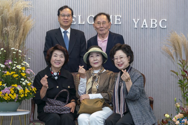 YTo1NDp7czo4OiJGaWxlTmFtZSI7czo0MDoiMjkzYmRmNDEtMWU2NC00ODlmLTgxMGMtZmMwYWNhYTdjM2UzLmpwZyI7czoxMjoiRmlsZURhdGVUaW1lIjtpOjE3NjIyNDU1NjI7czo4OiJGaWxlU2l6ZSI7aToxMzc1MzYxO3M6ODoiRmlsZVR5cGUiO2k6MjtzOjg6Ik1pbWVUeXBlIjtzOjEwOiJpbWFnZS9qcGVnIjtzOjEzOiJTZWN0aW9uc0ZvdW5kIjtzOjMwOiJBTllfVEFHLCBJRkQwLCBUSFVNQk5BSUwsIEVYSUYiO3M6ODoiQ09NUFVURUQiO2E6ODp7czo0OiJodG1sIjtzOjI2OiJ3aWR0aD0iMTUyNyIgaGVpZ2h0PSIxMDE5IiI7czo2OiJIZWlnaHQiO2k6MTAxOTtzOjU6IldpZHRoIjtpOjE1Mjc7czo3OiJJc0NvbG9yIjtpOjE7czoxNzoiQnl0ZU9yZGVyTW90b3JvbGEiO2k6MDtzOjE1OiJBcGVydHVyZUZOdW1iZXIiO3M6NToiZi8yLjgiO3M6MTg6IlRodW1ibmFpbC5GaWxlVHlwZSI7aToyO3M6MTg6IlRodW1ibmFpbC5NaW1lVHlwZSI7czoxMDoiaW1hZ2UvanBlZyI7fXM6NDoiTWFrZSI7czo0OiJTT05ZIjtzOjU6Ik1vZGVsIjtzOjk6IklMQ0UtN1JNMyI7czoxMToiWFJlc29sdXRpb24iO3M6NToiMjQwLzEiO3M6MTE6IllSZXNvbHV0aW9uIjtzOjU6IjI0MC8xIjtzOjE0OiJSZXNvbHV0aW9uVW5pdCI7aToyO3M6ODoiU29mdHdhcmUiO3M6NTA6IkFkb2JlIFBob3Rvc2hvcCBMaWdodHJvb20gQ2xhc3NpYyAxNS4wIChNYWNpbnRvc2gpIjtzOjg6IkRhdGVUaW1lIjtzOjE5OiIyMDI1OjExOjA0IDE0OjA1OjE0IjtzOjE2OiJFeGlmX0lGRF9Qb2ludGVyIjtpOjIxNDtzOjk6IlRIVU1CTkFJTCI7YTo2OntzOjExOiJDb21wcmVzc2lvbiI7aTo2O3M6MTE6IlhSZXNvbHV0aW9uIjtzOjQ6IjcyLzEiO3M6MTE6IllSZXNvbHV0aW9uIjtzOjQ6IjcyLzEiO3M6MTQ6IlJlc29sdXRpb25Vbml0IjtpOjI7czoyMToiSlBFR0ludGVyY2hhbmdlRm9ybWF0IjtpOjk3NjtzOjI3OiJKUEVHSW50ZXJjaGFuZ2VGb3JtYXRMZW5ndGgiO2k6MTgxMjk7fXM6MTI6IkV4cG9zdXJlVGltZSI7czo1OiIxLzIwMCI7czo3OiJGTnVtYmVyIjtzOjU6IjI4LzEwIjtzOjE1OiJFeHBvc3VyZVByb2dyYW0iO2k6MTtzOjE1OiJJU09TcGVlZFJhdGluZ3MiO2k6NjQwO3M6MTk6IlVuZGVmaW5lZFRhZzoweDg4MzAiO2k6MjtzOjE5OiJVbmRlZmluZWRUYWc6MHg4ODMyIjtpOjY0MDtzOjExOiJFeGlmVmVyc2lvbiI7czo0OiIwMjMxIjtzOjE2OiJEYXRlVGltZU9yaWdpbmFsIjtzOjE5OiIyMDI1OjEwOjI2IDA5OjEzOjQxIjtzOjE3OiJEYXRlVGltZURpZ2l0aXplZCI7czoxOToiMjAyNToxMDoyNiAwOToxMzo0MSI7czoxOToiVW5kZWZpbmVkVGFnOjB4OTAxMCI7czo2OiIrMDk6MDAiO3M6MTk6IlVuZGVmaW5lZFRhZzoweDkwMTEiO3M6NjoiKzA5OjAwIjtzOjE5OiJVbmRlZmluZWRUYWc6MHg5MDEyIjtzOjY6IiswOTowMCI7czoxNzoiU2h1dHRlclNwZWVkVmFsdWUiO3M6MTU6Ijc2NDM4NTYvMTAwMDAwMCI7czoxMzoiQXBlcnR1cmVWYWx1ZSI7czoxNToiMjk3MDg1NC8xMDAwMDAwIjtzOjE1OiJCcmlnaHRuZXNzVmFsdWUiO3M6OToiNTA5NC8yNTYwIjtzOjE3OiJFeHBvc3VyZUJpYXNWYWx1ZSI7czo0OiIwLzEwIjtzOjE2OiJNYXhBcGVydHVyZVZhbHVlIjtzOjc6Ijc2MC8yNTYiO3M6MTI6Ik1ldGVyaW5nTW9kZSI7aTo1O3M6MTE6IkxpZ2h0U291cmNlIjtpOjA7czo1OiJGbGFzaCI7aToxMztzOjExOiJGb2NhbExlbmd0aCI7czo2OiI1MDAvMTAiO3M6MTA6IkNvbG9yU3BhY2UiO2k6NjU1MzU7czoyMToiRm9jYWxQbGFuZVhSZXNvbHV0aW9uIjtzOjE0OiI3MDkyNDEzNC8zMjc2OCI7czoyMToiRm9jYWxQbGFuZVlSZXNvbHV0aW9uIjtzOjE0OiI3MDkyNDEzNC8zMjc2OCI7czoyNDoiRm9jYWxQbGFuZVJlc29sdXRpb25Vbml0IjtpOjM7czoxMDoiRmlsZVNvdXJjZSI7czoxOiIDIjtzOjk6IlNjZW5lVHlwZSI7czoxOiIBIjtzOjE0OiJDdXN0b21SZW5kZXJlZCI7aTowO3M6MTI6IkV4cG9zdXJlTW9kZSI7aToxO3M6MTI6IldoaXRlQmFsYW5jZSI7aTowO3M6MTY6IkRpZ2l0YWxab29tUmF0aW8iO3M6NToiMTYvMTYiO3M6MjE6IkZvY2FsTGVuZ3RoSW4zNW1tRmlsbSI7aTo1MDtzOjE2OiJTY2VuZUNhcHR1cmVUeXBlIjtpOjA7czo4OiJDb250cmFzdCI7aTowO3M6MTA6IlNhdHVyYXRpb24iO2k6MDtzOjk6IlNoYXJwbmVzcyI7aTowO3M6MTk6IlVuZGVmaW5lZFRhZzoweEE0MzIiO2E6NDp7aTowO3M6NjoiMjQwLzEwIjtpOjE7czo2OiI3MDAvMTAiO2k6MjtzOjU6IjI4LzEwIjtpOjM7czo1OiIyOC8xMCI7fXM6MTk6IlVuZGVmaW5lZFRhZzoweEE0MzQiO3M6MjE6IkZFIDI0LTcwbW0gRjIuOCBHTSBJSSI7fQ==