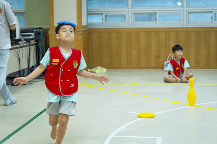 YTo1ODp7czo4OiJGaWxlTmFtZSI7czo0MDoiNDBlNTQ0NWYtZGY2OC00YWZhLWEyYWUtMzk1MzBmOGQyNjA2LmpwZyI7czoxMjoiRmlsZURhdGVUaW1lIjtpOjE3NTc4MjAxNzQ7czo4OiJGaWxlU2l6ZSI7aTo4NTE4MzY7czo4OiJGaWxlVHlwZSI7aToyO3M6ODoiTWltZVR5cGUiO3M6MTA6ImltYWdlL2pwZWciO3M6MTM6IlNlY3Rpb25zRm91bmQiO3M6MzA6IkFOWV9UQUcsIElGRDAsIFRIVU1CTkFJTCwgRVhJRiI7czo4OiJDT01QVVRFRCI7YTo5OntzOjQ6Imh0bWwiO3M6MjY6IndpZHRoPSIxNTMyIiBoZWlnaHQ9IjEwMjEiIjtzOjY6IkhlaWdodCI7aToxMDIxO3M6NToiV2lkdGgiO2k6MTUzMjtzOjc6IklzQ29sb3IiO2k6MTtzOjE3OiJCeXRlT3JkZXJNb3Rvcm9sYSI7aTowO3M6MTU6IkFwZXJ0dXJlRk51bWJlciI7czo1OiJmLzQuMCI7czo5OiJDb3B5cmlnaHQiO3M6NDoiWUFCQyI7czoxODoiVGh1bWJuYWlsLkZpbGVUeXBlIjtpOjI7czoxODoiVGh1bWJuYWlsLk1pbWVUeXBlIjtzOjEwOiJpbWFnZS9qcGVnIjt9czo0OiJNYWtlIjtzOjQ6IlNPTlkiO3M6NToiTW9kZWwiO3M6ODoiSUxDRS03TTQiO3M6MTE6IlhSZXNvbHV0aW9uIjtzOjU6IjI0MC8xIjtzOjExOiJZUmVzb2x1dGlvbiI7czo1OiIyNDAvMSI7czoxNDoiUmVzb2x1dGlvblVuaXQiO2k6MjtzOjg6IlNvZnR3YXJlIjtzOjUyOiJBZG9iZSBQaG90b3Nob3AgTGlnaHRyb29tIENsYXNzaWMgMTQuNS4xIChNYWNpbnRvc2gpIjtzOjg6IkRhdGVUaW1lIjtzOjE5OiIyMDI1OjA5OjE0IDEyOjIwOjMxIjtzOjY6IkFydGlzdCI7czo3OiJZQUJDX1NHIjtzOjk6IkNvcHlyaWdodCI7czo0OiJZQUJDIjtzOjE2OiJFeGlmX0lGRF9Qb2ludGVyIjtpOjI1NDtzOjk6IlRIVU1CTkFJTCI7YTo2OntzOjExOiJDb21wcmVzc2lvbiI7aTo2O3M6MTE6IlhSZXNvbHV0aW9uIjtzOjQ6IjcyLzEiO3M6MTE6IllSZXNvbHV0aW9uIjtzOjQ6IjcyLzEiO3M6MTQ6IlJlc29sdXRpb25Vbml0IjtpOjI7czoyMToiSlBFR0ludGVyY2hhbmdlRm9ybWF0IjtpOjEwNDA7czoyNzoiSlBFR0ludGVyY2hhbmdlRm9ybWF0TGVuZ3RoIjtpOjE0MTYxO31zOjEyOiJFeHBvc3VyZVRpbWUiO3M6NToiMS8xMjUiO3M6NzoiRk51bWJlciI7czozOiI0LzEiO3M6MTU6IkV4cG9zdXJlUHJvZ3JhbSI7aToxO3M6MTU6IklTT1NwZWVkUmF0aW5ncyI7aTo0MDA7czoxOToiVW5kZWZpbmVkVGFnOjB4ODgzMCI7aToyO3M6MTk6IlVuZGVmaW5lZFRhZzoweDg4MzIiO2k6NDAwO3M6MTE6IkV4aWZWZXJzaW9uIjtzOjQ6IjAyMzIiO3M6MTY6IkRhdGVUaW1lT3JpZ2luYWwiO3M6MTk6IjIwMjU6MDk6MTMgMTA6MjA6NDIiO3M6MTc6IkRhdGVUaW1lRGlnaXRpemVkIjtzOjE5OiIyMDI1OjA5OjEzIDEwOjIwOjQyIjtzOjE5OiJVbmRlZmluZWRUYWc6MHg5MDEwIjtzOjY6IiswOTowMCI7czoxOToiVW5kZWZpbmVkVGFnOjB4OTAxMSI7czo2OiIrMDk6MDAiO3M6MTk6IlVuZGVmaW5lZFRhZzoweDkwMTIiO3M6NjoiKzA5OjAwIjtzOjE3OiJTaHV0dGVyU3BlZWRWYWx1ZSI7czoxNToiNjk2NTc4NC8xMDAwMDAwIjtzOjEzOiJBcGVydHVyZVZhbHVlIjtzOjM6IjQvMSI7czoxNToiQnJpZ2h0bmVzc1ZhbHVlIjtzOjk6IjkzNTQvMjU2MCI7czoxNzoiRXhwb3N1cmVCaWFzVmFsdWUiO3M6NDoiMC8xMCI7czoxNjoiTWF4QXBlcnR1cmVWYWx1ZSI7czo3OiI3NjAvMjU2IjtzOjEyOiJNZXRlcmluZ01vZGUiO2k6NTtzOjExOiJMaWdodFNvdXJjZSI7aTowO3M6NToiRmxhc2giO2k6MTM7czoxMToiRm9jYWxMZW5ndGgiO3M6NjoiNzAwLzEwIjtzOjE4OiJTdWJTZWNUaW1lT3JpZ2luYWwiO3M6MzoiMzc4IjtzOjE5OiJTdWJTZWNUaW1lRGlnaXRpemVkIjtzOjM6IjM3OCI7czoxMDoiQ29sb3JTcGFjZSI7aTo2NTUzNTtzOjIxOiJGb2NhbFBsYW5lWFJlc29sdXRpb24iO3M6MTQ6IjY0NDQ5MzM5LzMyNzY4IjtzOjIxOiJGb2NhbFBsYW5lWVJlc29sdXRpb24iO3M6MTQ6IjY0NDQ5MzM5LzMyNzY4IjtzOjI0OiJGb2NhbFBsYW5lUmVzb2x1dGlvblVuaXQiO2k6MztzOjEwOiJGaWxlU291cmNlIjtzOjE6IgMiO3M6OToiU2NlbmVUeXBlIjtzOjE6IgEiO3M6MTQ6IkN1c3RvbVJlbmRlcmVkIjtpOjA7czoxMjoiRXhwb3N1cmVNb2RlIjtpOjE7czoxMjoiV2hpdGVCYWxhbmNlIjtpOjE7czoxNjoiRGlnaXRhbFpvb21SYXRpbyI7czo1OiIxNi8xNiI7czoyMToiRm9jYWxMZW5ndGhJbjM1bW1GaWxtIjtpOjcwO3M6MTY6IlNjZW5lQ2FwdHVyZVR5cGUiO2k6MDtzOjg6IkNvbnRyYXN0IjtpOjA7czoxMDoiU2F0dXJhdGlvbiI7aTowO3M6OToiU2hhcnBuZXNzIjtpOjA7czoxOToiVW5kZWZpbmVkVGFnOjB4QTQzMiI7YTo0OntpOjA7czo2OiIyNDAvMTAiO2k6MTtzOjY6IjcwMC8xMCI7aToyO3M6NToiMjgvMTAiO2k6MztzOjU6IjI4LzEwIjt9czoxOToiVW5kZWZpbmVkVGFnOjB4QTQzNCI7czoyMToiRkUgMjQtNzBtbSBGMi44IEdNIElJIjt9