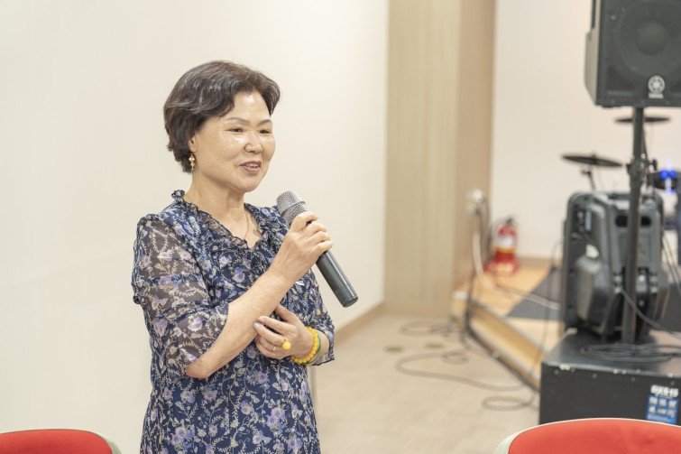 YTo1ODp7czo4OiJGaWxlTmFtZSI7czo0MDoiNTU5MTk2NzUtNTc0Zi00NzM3LTkyZjMtZDQwNjVlZTdjOTk3LmpwZyI7czoxMjoiRmlsZURhdGVUaW1lIjtpOjE3NTkyOTgzMTM7czo4OiJGaWxlU2l6ZSI7aToxMDM5Mzc2O3M6ODoiRmlsZVR5cGUiO2k6MjtzOjg6Ik1pbWVUeXBlIjtzOjEwOiJpbWFnZS9qcGVnIjtzOjEzOiJTZWN0aW9uc0ZvdW5kIjtzOjMwOiJBTllfVEFHLCBJRkQwLCBUSFVNQk5BSUwsIEVYSUYiO3M6ODoiQ09NUFVURUQiO2E6OTp7czo0OiJodG1sIjtzOjI2OiJ3aWR0aD0iMTc1MiIgaGVpZ2h0PSIxMTY4IiI7czo2OiJIZWlnaHQiO2k6MTE2ODtzOjU6IldpZHRoIjtpOjE3NTI7czo3OiJJc0NvbG9yIjtpOjE7czoxNzoiQnl0ZU9yZGVyTW90b3JvbGEiO2k6MDtzOjE1OiJBcGVydHVyZUZOdW1iZXIiO3M6NToiZi8yLjgiO3M6OToiQ29weXJpZ2h0IjtzOjQ6IllBQkMiO3M6MTg6IlRodW1ibmFpbC5GaWxlVHlwZSI7aToyO3M6MTg6IlRodW1ibmFpbC5NaW1lVHlwZSI7czoxMDoiaW1hZ2UvanBlZyI7fXM6NDoiTWFrZSI7czo0OiJTT05ZIjtzOjU6Ik1vZGVsIjtzOjg6IklMQ0UtN000IjtzOjExOiJYUmVzb2x1dGlvbiI7czo1OiIyNDAvMSI7czoxMToiWVJlc29sdXRpb24iO3M6NToiMjQwLzEiO3M6MTQ6IlJlc29sdXRpb25Vbml0IjtpOjI7czo4OiJTb2Z0d2FyZSI7czo1MjoiQWRvYmUgUGhvdG9zaG9wIExpZ2h0cm9vbSBDbGFzc2ljIDE0LjUuMSAoTWFjaW50b3NoKSI7czo4OiJEYXRlVGltZSI7czoxOToiMjAyNTowOTozMCAxMDoxNTo0OSI7czo2OiJBcnRpc3QiO3M6NzoiWUFCQ19TRyI7czo5OiJDb3B5cmlnaHQiO3M6NDoiWUFCQyI7czoxNjoiRXhpZl9JRkRfUG9pbnRlciI7aToyNTQ7czo5OiJUSFVNQk5BSUwiO2E6Njp7czoxMToiQ29tcHJlc3Npb24iO2k6NjtzOjExOiJYUmVzb2x1dGlvbiI7czo0OiI3Mi8xIjtzOjExOiJZUmVzb2x1dGlvbiI7czo0OiI3Mi8xIjtzOjE0OiJSZXNvbHV0aW9uVW5pdCI7aToyO3M6MjE6IkpQRUdJbnRlcmNoYW5nZUZvcm1hdCI7aToxMDQwO3M6Mjc6IkpQRUdJbnRlcmNoYW5nZUZvcm1hdExlbmd0aCI7aToxMTQyNjt9czoxMjoiRXhwb3N1cmVUaW1lIjtzOjQ6IjEvNjAiO3M6NzoiRk51bWJlciI7czo1OiIyOC8xMCI7czoxNToiRXhwb3N1cmVQcm9ncmFtIjtpOjE7czoxNToiSVNPU3BlZWRSYXRpbmdzIjtpOjUwMDtzOjE5OiJVbmRlZmluZWRUYWc6MHg4ODMwIjtpOjI7czoxOToiVW5kZWZpbmVkVGFnOjB4ODgzMiI7aTo1MDA7czoxMToiRXhpZlZlcnNpb24iO3M6NDoiMDIzMiI7czoxNjoiRGF0ZVRpbWVPcmlnaW5hbCI7czoxOToiMjAyNTowOToyOCAxMzo1MTowMSI7czoxNzoiRGF0ZVRpbWVEaWdpdGl6ZWQiO3M6MTk6IjIwMjU6MDk6MjggMTM6NTE6MDEiO3M6MTk6IlVuZGVmaW5lZFRhZzoweDkwMTAiO3M6NjoiKzA5OjAwIjtzOjE5OiJVbmRlZmluZWRUYWc6MHg5MDExIjtzOjY6IiswOTowMCI7czoxOToiVW5kZWZpbmVkVGFnOjB4OTAxMiI7czo2OiIrMDk6MDAiO3M6MTc6IlNodXR0ZXJTcGVlZFZhbHVlIjtzOjE1OiI1OTA2ODkxLzEwMDAwMDAiO3M6MTM6IkFwZXJ0dXJlVmFsdWUiO3M6MTU6IjI5NzA4NTQvMTAwMDAwMCI7czoxNToiQnJpZ2h0bmVzc1ZhbHVlIjtzOjk6IjU4MzQvMjU2MCI7czoxNzoiRXhwb3N1cmVCaWFzVmFsdWUiO3M6NDoiMC8xMCI7czoxNjoiTWF4QXBlcnR1cmVWYWx1ZSI7czo3OiI3NjAvMjU2IjtzOjEyOiJNZXRlcmluZ01vZGUiO2k6NTtzOjExOiJMaWdodFNvdXJjZSI7aToyNTU7czo1OiJGbGFzaCI7aToxMztzOjExOiJGb2NhbExlbmd0aCI7czo2OiI3MDAvMTAiO3M6MTg6IlN1YlNlY1RpbWVPcmlnaW5hbCI7czozOiI4MjEiO3M6MTk6IlN1YlNlY1RpbWVEaWdpdGl6ZWQiO3M6MzoiODIxIjtzOjEwOiJDb2xvclNwYWNlIjtpOjY1NTM1O3M6MjE6IkZvY2FsUGxhbmVYUmVzb2x1dGlvbiI7czoxNDoiNjQ0NDkzMzkvMzI3NjgiO3M6MjE6IkZvY2FsUGxhbmVZUmVzb2x1dGlvbiI7czoxNDoiNjQ0NDkzMzkvMzI3NjgiO3M6MjQ6IkZvY2FsUGxhbmVSZXNvbHV0aW9uVW5pdCI7aTozO3M6MTA6IkZpbGVTb3VyY2UiO3M6MToiAyI7czo5OiJTY2VuZVR5cGUiO3M6MToiASI7czoxNDoiQ3VzdG9tUmVuZGVyZWQiO2k6MDtzOjEyOiJFeHBvc3VyZU1vZGUiO2k6MTtzOjEyOiJXaGl0ZUJhbGFuY2UiO2k6MTtzOjE2OiJEaWdpdGFsWm9vbVJhdGlvIjtzOjU6IjE2LzE2IjtzOjIxOiJGb2NhbExlbmd0aEluMzVtbUZpbG0iO2k6NzA7czoxNjoiU2NlbmVDYXB0dXJlVHlwZSI7aTowO3M6ODoiQ29udHJhc3QiO2k6MDtzOjEwOiJTYXR1cmF0aW9uIjtpOjA7czo5OiJTaGFycG5lc3MiO2k6MDtzOjE5OiJVbmRlZmluZWRUYWc6MHhBNDMyIjthOjQ6e2k6MDtzOjY6IjI0MC8xMCI7aToxO3M6NjoiNzAwLzEwIjtpOjI7czo1OiIyOC8xMCI7aTozO3M6NToiMjgvMTAiO31zOjE5OiJVbmRlZmluZWRUYWc6MHhBNDM0IjtzOjIxOiJGRSAyNC03MG1tIEYyLjggR00gSUkiO30=