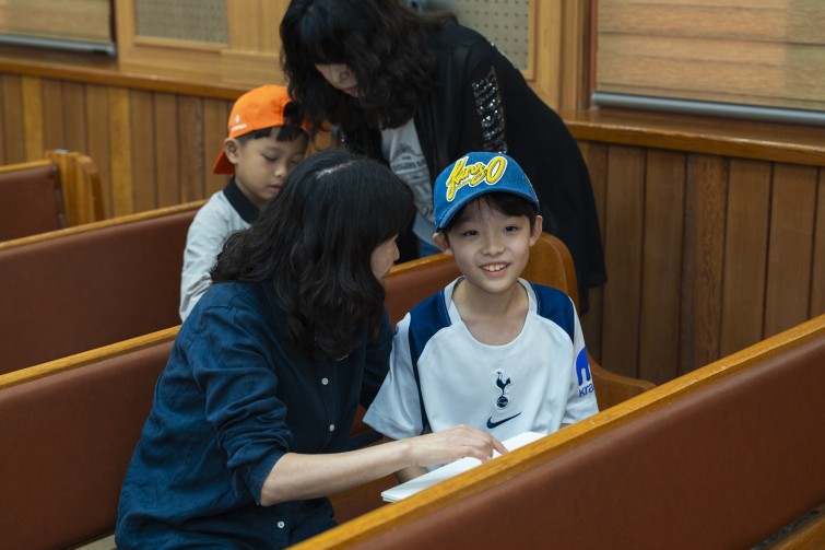 YTo1ODp7czo4OiJGaWxlTmFtZSI7czo0MDoiNTg4ZTEzYWMtZmQzZC00Y2Y5LWIyNGQtOGM4ZWZhNTA1ZGUyLmpwZyI7czoxMjoiRmlsZURhdGVUaW1lIjtpOjE3NTg1OTgwNzA7czo4OiJGaWxlU2l6ZSI7aToyOTAxMzU4O3M6ODoiRmlsZVR5cGUiO2k6MjtzOjg6Ik1pbWVUeXBlIjtzOjEwOiJpbWFnZS9qcGVnIjtzOjEzOiJTZWN0aW9uc0ZvdW5kIjtzOjMwOiJBTllfVEFHLCBJRkQwLCBUSFVNQk5BSUwsIEVYSUYiO3M6ODoiQ09NUFVURUQiO2E6OTp7czo0OiJodG1sIjtzOjI2OiJ3aWR0aD0iMjcwOCIgaGVpZ2h0PSIxODA1IiI7czo2OiJIZWlnaHQiO2k6MTgwNTtzOjU6IldpZHRoIjtpOjI3MDg7czo3OiJJc0NvbG9yIjtpOjE7czoxNzoiQnl0ZU9yZGVyTW90b3JvbGEiO2k6MDtzOjE1OiJBcGVydHVyZUZOdW1iZXIiO3M6NToiZi80LjAiO3M6OToiQ29weXJpZ2h0IjtzOjQ6IllBQkMiO3M6MTg6IlRodW1ibmFpbC5GaWxlVHlwZSI7aToyO3M6MTg6IlRodW1ibmFpbC5NaW1lVHlwZSI7czoxMDoiaW1hZ2UvanBlZyI7fXM6NDoiTWFrZSI7czo0OiJTT05ZIjtzOjU6Ik1vZGVsIjtzOjg6IklMQ0UtN000IjtzOjExOiJYUmVzb2x1dGlvbiI7czo1OiIyNDAvMSI7czoxMToiWVJlc29sdXRpb24iO3M6NToiMjQwLzEiO3M6MTQ6IlJlc29sdXRpb25Vbml0IjtpOjI7czo4OiJTb2Z0d2FyZSI7czo1MjoiQWRvYmUgUGhvdG9zaG9wIExpZ2h0cm9vbSBDbGFzc2ljIDE0LjEuMSAoTWFjaW50b3NoKSI7czo4OiJEYXRlVGltZSI7czoxOToiMjAyNTowOToyMyAxMjoxODo0OCI7czo2OiJBcnRpc3QiO3M6NzoiWUFCQ19TRyI7czo5OiJDb3B5cmlnaHQiO3M6NDoiWUFCQyI7czoxNjoiRXhpZl9JRkRfUG9pbnRlciI7aToyNTQ7czo5OiJUSFVNQk5BSUwiO2E6Njp7czoxMToiQ29tcHJlc3Npb24iO2k6NjtzOjExOiJYUmVzb2x1dGlvbiI7czo0OiI3Mi8xIjtzOjExOiJZUmVzb2x1dGlvbiI7czo0OiI3Mi8xIjtzOjE0OiJSZXNvbHV0aW9uVW5pdCI7aToyO3M6MjE6IkpQRUdJbnRlcmNoYW5nZUZvcm1hdCI7aToxMDQwO3M6Mjc6IkpQRUdJbnRlcmNoYW5nZUZvcm1hdExlbmd0aCI7aToxNDAzNzt9czoxMjoiRXhwb3N1cmVUaW1lIjtzOjU6IjEvMTYwIjtzOjc6IkZOdW1iZXIiO3M6MzoiNC8xIjtzOjE1OiJFeHBvc3VyZVByb2dyYW0iO2k6MTtzOjE1OiJJU09TcGVlZFJhdGluZ3MiO2k6ODAwO3M6MTk6IlVuZGVmaW5lZFRhZzoweDg4MzAiO2k6MjtzOjE5OiJVbmRlZmluZWRUYWc6MHg4ODMyIjtpOjgwMDtzOjExOiJFeGlmVmVyc2lvbiI7czo0OiIwMjMyIjtzOjE2OiJEYXRlVGltZU9yaWdpbmFsIjtzOjE5OiIyMDI1OjA5OjIxIDE0OjIzOjQxIjtzOjE3OiJEYXRlVGltZURpZ2l0aXplZCI7czoxOToiMjAyNTowOToyMSAxNDoyMzo0MSI7czoxOToiVW5kZWZpbmVkVGFnOjB4OTAxMCI7czo2OiIrMDk6MDAiO3M6MTk6IlVuZGVmaW5lZFRhZzoweDkwMTEiO3M6NjoiKzA5OjAwIjtzOjE5OiJVbmRlZmluZWRUYWc6MHg5MDEyIjtzOjY6IiswOTowMCI7czoxNzoiU2h1dHRlclNwZWVkVmFsdWUiO3M6MTU6IjczMjE5MjgvMTAwMDAwMCI7czoxMzoiQXBlcnR1cmVWYWx1ZSI7czozOiI0LzEiO3M6MTU6IkJyaWdodG5lc3NWYWx1ZSI7czo5OiIyNzQ0LzI1NjAiO3M6MTc6IkV4cG9zdXJlQmlhc1ZhbHVlIjtzOjQ6IjAvMTAiO3M6MTY6Ik1heEFwZXJ0dXJlVmFsdWUiO3M6NzoiNzYwLzI1NiI7czoxMjoiTWV0ZXJpbmdNb2RlIjtpOjU7czoxMToiTGlnaHRTb3VyY2UiO2k6MjU1O3M6NToiRmxhc2giO2k6MTM7czoxMToiRm9jYWxMZW5ndGgiO3M6NjoiNjkwLzEwIjtzOjE4OiJTdWJTZWNUaW1lT3JpZ2luYWwiO3M6MzoiNTc3IjtzOjE5OiJTdWJTZWNUaW1lRGlnaXRpemVkIjtzOjM6IjU3NyI7czoxMDoiQ29sb3JTcGFjZSI7aTo2NTUzNTtzOjIxOiJGb2NhbFBsYW5lWFJlc29sdXRpb24iO3M6MTQ6IjY0NDQ5MzM5LzMyNzY4IjtzOjIxOiJGb2NhbFBsYW5lWVJlc29sdXRpb24iO3M6MTQ6IjY0NDQ5MzM5LzMyNzY4IjtzOjI0OiJGb2NhbFBsYW5lUmVzb2x1dGlvblVuaXQiO2k6MztzOjEwOiJGaWxlU291cmNlIjtzOjE6IgMiO3M6OToiU2NlbmVUeXBlIjtzOjE6IgEiO3M6MTQ6IkN1c3RvbVJlbmRlcmVkIjtpOjA7czoxMjoiRXhwb3N1cmVNb2RlIjtpOjE7czoxMjoiV2hpdGVCYWxhbmNlIjtpOjE7czoxNjoiRGlnaXRhbFpvb21SYXRpbyI7czo1OiIxNi8xNiI7czoyMToiRm9jYWxMZW5ndGhJbjM1bW1GaWxtIjtpOjY5O3M6MTY6IlNjZW5lQ2FwdHVyZVR5cGUiO2k6MDtzOjg6IkNvbnRyYXN0IjtpOjA7czoxMDoiU2F0dXJhdGlvbiI7aTowO3M6OToiU2hhcnBuZXNzIjtpOjA7czoxOToiVW5kZWZpbmVkVGFnOjB4QTQzMiI7YTo0OntpOjA7czo2OiIyNDAvMTAiO2k6MTtzOjY6IjcwMC8xMCI7aToyO3M6NToiMjgvMTAiO2k6MztzOjU6IjI4LzEwIjt9czoxOToiVW5kZWZpbmVkVGFnOjB4QTQzNCI7czoyMToiRkUgMjQtNzBtbSBGMi44IEdNIElJIjt9