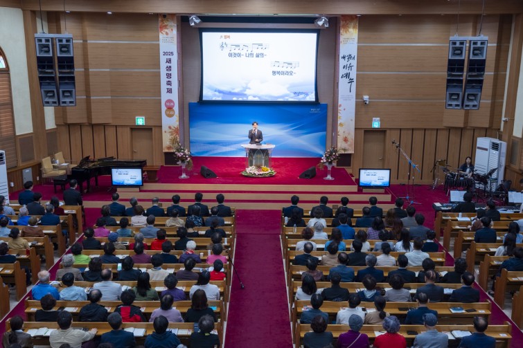 YTo1ODp7czo4OiJGaWxlTmFtZSI7czo0MDoiN2Y3MDRhODAtYmVhMS00YjU1LTk4YzgtOTRkOGU5ZmRiMjA1LmpwZyI7czoxMjoiRmlsZURhdGVUaW1lIjtpOjE3NjIyNDU4NjQ7czo4OiJGaWxlU2l6ZSI7aToxNTk0NDgxO3M6ODoiRmlsZVR5cGUiO2k6MjtzOjg6Ik1pbWVUeXBlIjtzOjEwOiJpbWFnZS9qcGVnIjtzOjEzOiJTZWN0aW9uc0ZvdW5kIjtzOjMwOiJBTllfVEFHLCBJRkQwLCBUSFVNQk5BSUwsIEVYSUYiO3M6ODoiQ09NUFVURUQiO2E6OTp7czo0OiJodG1sIjtzOjI2OiJ3aWR0aD0iMTcyNyIgaGVpZ2h0PSIxMTUxIiI7czo2OiJIZWlnaHQiO2k6MTE1MTtzOjU6IldpZHRoIjtpOjE3Mjc7czo3OiJJc0NvbG9yIjtpOjE7czoxNzoiQnl0ZU9yZGVyTW90b3JvbGEiO2k6MDtzOjE1OiJBcGVydHVyZUZOdW1iZXIiO3M6NToiZi81LjYiO3M6OToiQ29weXJpZ2h0IjtzOjQ6IllBQkMiO3M6MTg6IlRodW1ibmFpbC5GaWxlVHlwZSI7aToyO3M6MTg6IlRodW1ibmFpbC5NaW1lVHlwZSI7czoxMDoiaW1hZ2UvanBlZyI7fXM6NDoiTWFrZSI7czo0OiJTT05ZIjtzOjU6Ik1vZGVsIjtzOjg6IklMQ0UtN000IjtzOjExOiJYUmVzb2x1dGlvbiI7czo1OiIyNDAvMSI7czoxMToiWVJlc29sdXRpb24iO3M6NToiMjQwLzEiO3M6MTQ6IlJlc29sdXRpb25Vbml0IjtpOjI7czo4OiJTb2Z0d2FyZSI7czo1MDoiQWRvYmUgUGhvdG9zaG9wIExpZ2h0cm9vbSBDbGFzc2ljIDE1LjAgKE1hY2ludG9zaCkiO3M6ODoiRGF0ZVRpbWUiO3M6MTk6IjIwMjU6MTE6MDQgMTc6NDM6MzUiO3M6NjoiQXJ0aXN0IjtzOjc6IllBQkNfU0ciO3M6OToiQ29weXJpZ2h0IjtzOjQ6IllBQkMiO3M6MTY6IkV4aWZfSUZEX1BvaW50ZXIiO2k6MjUyO3M6OToiVEhVTUJOQUlMIjthOjY6e3M6MTE6IkNvbXByZXNzaW9uIjtpOjY7czoxMToiWFJlc29sdXRpb24iO3M6NDoiNzIvMSI7czoxMToiWVJlc29sdXRpb24iO3M6NDoiNzIvMSI7czoxNDoiUmVzb2x1dGlvblVuaXQiO2k6MjtzOjIxOiJKUEVHSW50ZXJjaGFuZ2VGb3JtYXQiO2k6MTAzODtzOjI3OiJKUEVHSW50ZXJjaGFuZ2VGb3JtYXRMZW5ndGgiO2k6MjIwMjc7fXM6MTI6IkV4cG9zdXJlVGltZSI7czo0OiIxLzYwIjtzOjc6IkZOdW1iZXIiO3M6NToiNTYvMTAiO3M6MTU6IkV4cG9zdXJlUHJvZ3JhbSI7aToxO3M6MTU6IklTT1NwZWVkUmF0aW5ncyI7aToxMDAwO3M6MTk6IlVuZGVmaW5lZFRhZzoweDg4MzAiO2k6MjtzOjE5OiJVbmRlZmluZWRUYWc6MHg4ODMyIjtpOjEwMDA7czoxMToiRXhpZlZlcnNpb24iO3M6NDoiMDIzMiI7czoxNjoiRGF0ZVRpbWVPcmlnaW5hbCI7czoxOToiMjAyNToxMDoyNiAwOToyOToyOSI7czoxNzoiRGF0ZVRpbWVEaWdpdGl6ZWQiO3M6MTk6IjIwMjU6MTA6MjYgMDk6Mjk6MjkiO3M6MTk6IlVuZGVmaW5lZFRhZzoweDkwMTAiO3M6NjoiKzA5OjAwIjtzOjE5OiJVbmRlZmluZWRUYWc6MHg5MDExIjtzOjY6IiswOTowMCI7czoxOToiVW5kZWZpbmVkVGFnOjB4OTAxMiI7czo2OiIrMDk6MDAiO3M6MTc6IlNodXR0ZXJTcGVlZFZhbHVlIjtzOjE1OiI1OTA2ODkxLzEwMDAwMDAiO3M6MTM6IkFwZXJ0dXJlVmFsdWUiO3M6MTU6IjQ5NzA4NTQvMTAwMDAwMCI7czoxNToiQnJpZ2h0bmVzc1ZhbHVlIjtzOjk6IjY4OTQvMjU2MCI7czoxNzoiRXhwb3N1cmVCaWFzVmFsdWUiO3M6NDoiMC8xMCI7czoxNjoiTWF4QXBlcnR1cmVWYWx1ZSI7czo4OiIxMDI0LzI1NiI7czoxMjoiTWV0ZXJpbmdNb2RlIjtpOjU7czoxMToiTGlnaHRTb3VyY2UiO2k6MjU1O3M6NToiRmxhc2giO2k6MTY7czoxMToiRm9jYWxMZW5ndGgiO3M6NjoiMzcwLzEwIjtzOjE4OiJTdWJTZWNUaW1lT3JpZ2luYWwiO3M6MzoiNjI2IjtzOjE5OiJTdWJTZWNUaW1lRGlnaXRpemVkIjtzOjM6IjYyNiI7czoxMDoiQ29sb3JTcGFjZSI7aTo2NTUzNTtzOjIxOiJGb2NhbFBsYW5lWFJlc29sdXRpb24iO3M6MTQ6IjY0NDQ5MzM5LzMyNzY4IjtzOjIxOiJGb2NhbFBsYW5lWVJlc29sdXRpb24iO3M6MTQ6IjY0NDQ5MzM5LzMyNzY4IjtzOjI0OiJGb2NhbFBsYW5lUmVzb2x1dGlvblVuaXQiO2k6MztzOjEwOiJGaWxlU291cmNlIjtzOjE6IgMiO3M6OToiU2NlbmVUeXBlIjtzOjE6IgEiO3M6MTQ6IkN1c3RvbVJlbmRlcmVkIjtpOjA7czoxMjoiRXhwb3N1cmVNb2RlIjtpOjE7czoxMjoiV2hpdGVCYWxhbmNlIjtpOjE7czoxNjoiRGlnaXRhbFpvb21SYXRpbyI7czo1OiIxNi8xNiI7czoyMToiRm9jYWxMZW5ndGhJbjM1bW1GaWxtIjtpOjM3O3M6MTY6IlNjZW5lQ2FwdHVyZVR5cGUiO2k6MDtzOjg6IkNvbnRyYXN0IjtpOjA7czoxMDoiU2F0dXJhdGlvbiI7aTowO3M6OToiU2hhcnBuZXNzIjtpOjA7czoxOToiVW5kZWZpbmVkVGFnOjB4QTQzMiI7YTo0OntpOjA7czo2OiIyNDAvMTAiO2k6MTtzOjc6IjEwNTAvMTAiO2k6MjtzOjU6IjQwLzEwIjtpOjM7czo1OiI0MC8xMCI7fXM6MTk6IlVuZGVmaW5lZFRhZzoweEE0MzQiO3M6MjA6IkZFIDI0LTEwNW1tIEY0IEcgT1NTIjt9