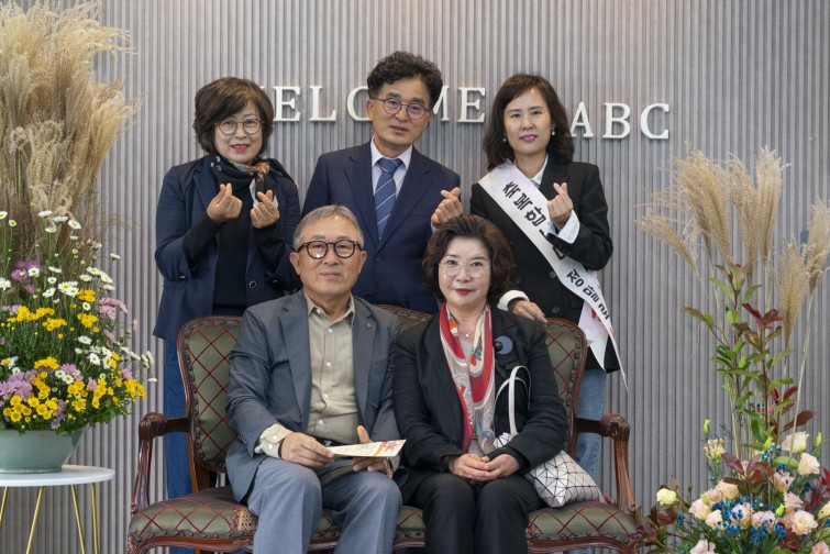 YTo1NDp7czo4OiJGaWxlTmFtZSI7czo0MDoiYTQzODQ2ODctOThhZS00MjM3LTgxNzYtZWQwZGIxYmU4NGRmLmpwZyI7czoxMjoiRmlsZURhdGVUaW1lIjtpOjE3NjIyNDU1Njc7czo4OiJGaWxlU2l6ZSI7aToxNDYwMzE1O3M6ODoiRmlsZVR5cGUiO2k6MjtzOjg6Ik1pbWVUeXBlIjtzOjEwOiJpbWFnZS9qcGVnIjtzOjEzOiJTZWN0aW9uc0ZvdW5kIjtzOjMwOiJBTllfVEFHLCBJRkQwLCBUSFVNQk5BSUwsIEVYSUYiO3M6ODoiQ09NUFVURUQiO2E6ODp7czo0OiJodG1sIjtzOjI2OiJ3aWR0aD0iMTUyNyIgaGVpZ2h0PSIxMDE5IiI7czo2OiJIZWlnaHQiO2k6MTAxOTtzOjU6IldpZHRoIjtpOjE1Mjc7czo3OiJJc0NvbG9yIjtpOjE7czoxNzoiQnl0ZU9yZGVyTW90b3JvbGEiO2k6MDtzOjE1OiJBcGVydHVyZUZOdW1iZXIiO3M6NToiZi8yLjgiO3M6MTg6IlRodW1ibmFpbC5GaWxlVHlwZSI7aToyO3M6MTg6IlRodW1ibmFpbC5NaW1lVHlwZSI7czoxMDoiaW1hZ2UvanBlZyI7fXM6NDoiTWFrZSI7czo0OiJTT05ZIjtzOjU6Ik1vZGVsIjtzOjk6IklMQ0UtN1JNMyI7czoxMToiWFJlc29sdXRpb24iO3M6NToiMjQwLzEiO3M6MTE6IllSZXNvbHV0aW9uIjtzOjU6IjI0MC8xIjtzOjE0OiJSZXNvbHV0aW9uVW5pdCI7aToyO3M6ODoiU29mdHdhcmUiO3M6NTA6IkFkb2JlIFBob3Rvc2hvcCBMaWdodHJvb20gQ2xhc3NpYyAxNS4wIChNYWNpbnRvc2gpIjtzOjg6IkRhdGVUaW1lIjtzOjE5OiIyMDI1OjExOjA0IDE0OjA3OjEzIjtzOjE2OiJFeGlmX0lGRF9Qb2ludGVyIjtpOjIxNDtzOjk6IlRIVU1CTkFJTCI7YTo2OntzOjExOiJDb21wcmVzc2lvbiI7aTo2O3M6MTE6IlhSZXNvbHV0aW9uIjtzOjQ6IjcyLzEiO3M6MTE6IllSZXNvbHV0aW9uIjtzOjQ6IjcyLzEiO3M6MTQ6IlJlc29sdXRpb25Vbml0IjtpOjI7czoyMToiSlBFR0ludGVyY2hhbmdlRm9ybWF0IjtpOjk3NjtzOjI3OiJKUEVHSW50ZXJjaGFuZ2VGb3JtYXRMZW5ndGgiO2k6MTk4MTE7fXM6MTI6IkV4cG9zdXJlVGltZSI7czo1OiIxLzIwMCI7czo3OiJGTnVtYmVyIjtzOjU6IjI4LzEwIjtzOjE1OiJFeHBvc3VyZVByb2dyYW0iO2k6MTtzOjE1OiJJU09TcGVlZFJhdGluZ3MiO2k6NjQwO3M6MTk6IlVuZGVmaW5lZFRhZzoweDg4MzAiO2k6MjtzOjE5OiJVbmRlZmluZWRUYWc6MHg4ODMyIjtpOjY0MDtzOjExOiJFeGlmVmVyc2lvbiI7czo0OiIwMjMxIjtzOjE2OiJEYXRlVGltZU9yaWdpbmFsIjtzOjE5OiIyMDI1OjEwOjI2IDExOjI0OjM1IjtzOjE3OiJEYXRlVGltZURpZ2l0aXplZCI7czoxOToiMjAyNToxMDoyNiAxMToyNDozNSI7czoxOToiVW5kZWZpbmVkVGFnOjB4OTAxMCI7czo2OiIrMDk6MDAiO3M6MTk6IlVuZGVmaW5lZFRhZzoweDkwMTEiO3M6NjoiKzA5OjAwIjtzOjE5OiJVbmRlZmluZWRUYWc6MHg5MDEyIjtzOjY6IiswOTowMCI7czoxNzoiU2h1dHRlclNwZWVkVmFsdWUiO3M6MTU6Ijc2NDM4NTYvMTAwMDAwMCI7czoxMzoiQXBlcnR1cmVWYWx1ZSI7czoxNToiMjk3MDg1NC8xMDAwMDAwIjtzOjE1OiJCcmlnaHRuZXNzVmFsdWUiO3M6MTE6Ii0xMTgwNi8yNTYwIjtzOjE3OiJFeHBvc3VyZUJpYXNWYWx1ZSI7czo0OiIwLzEwIjtzOjE2OiJNYXhBcGVydHVyZVZhbHVlIjtzOjc6Ijc2MC8yNTYiO3M6MTI6Ik1ldGVyaW5nTW9kZSI7aTo1O3M6MTE6IkxpZ2h0U291cmNlIjtpOjA7czo1OiJGbGFzaCI7aToxMztzOjExOiJGb2NhbExlbmd0aCI7czo2OiI0NzAvMTAiO3M6MTA6IkNvbG9yU3BhY2UiO2k6NjU1MzU7czoyMToiRm9jYWxQbGFuZVhSZXNvbHV0aW9uIjtzOjE0OiI3MDkyNDEzNC8zMjc2OCI7czoyMToiRm9jYWxQbGFuZVlSZXNvbHV0aW9uIjtzOjE0OiI3MDkyNDEzNC8zMjc2OCI7czoyNDoiRm9jYWxQbGFuZVJlc29sdXRpb25Vbml0IjtpOjM7czoxMDoiRmlsZVNvdXJjZSI7czoxOiIDIjtzOjk6IlNjZW5lVHlwZSI7czoxOiIBIjtzOjE0OiJDdXN0b21SZW5kZXJlZCI7aTowO3M6MTI6IkV4cG9zdXJlTW9kZSI7aToxO3M6MTI6IldoaXRlQmFsYW5jZSI7aTowO3M6MTY6IkRpZ2l0YWxab29tUmF0aW8iO3M6NToiMTYvMTYiO3M6MjE6IkZvY2FsTGVuZ3RoSW4zNW1tRmlsbSI7aTo0NztzOjE2OiJTY2VuZUNhcHR1cmVUeXBlIjtpOjA7czo4OiJDb250cmFzdCI7aTowO3M6MTA6IlNhdHVyYXRpb24iO2k6MDtzOjk6IlNoYXJwbmVzcyI7aTowO3M6MTk6IlVuZGVmaW5lZFRhZzoweEE0MzIiO2E6NDp7aTowO3M6NjoiMjQwLzEwIjtpOjE7czo2OiI3MDAvMTAiO2k6MjtzOjU6IjI4LzEwIjtpOjM7czo1OiIyOC8xMCI7fXM6MTk6IlVuZGVmaW5lZFRhZzoweEE0MzQiO3M6MjE6IkZFIDI0LTcwbW0gRjIuOCBHTSBJSSI7fQ==