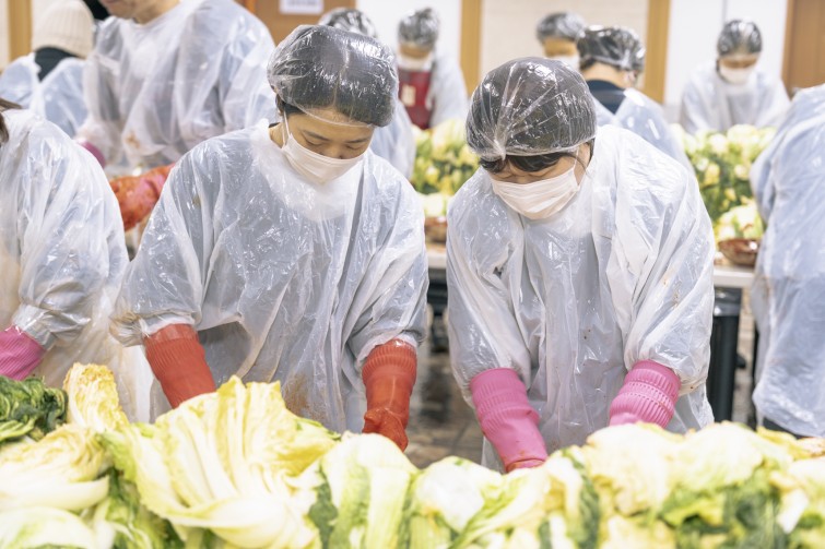 YTo1ODp7czo4OiJGaWxlTmFtZSI7czo0MDoiYjJkNjQwOTUtMDA0ZS00YmU1LTg3ZjctNWFmZDU3NzhjNDkzLmpwZyI7czoxMjoiRmlsZURhdGVUaW1lIjtpOjE3NjQ4MzQ2MTI7czo4OiJGaWxlU2l6ZSI7aToxMjQyMTg2O3M6ODoiRmlsZVR5cGUiO2k6MjtzOjg6Ik1pbWVUeXBlIjtzOjEwOiJpbWFnZS9qcGVnIjtzOjEzOiJTZWN0aW9uc0ZvdW5kIjtzOjMwOiJBTllfVEFHLCBJRkQwLCBUSFVNQk5BSUwsIEVYSUYiO3M6ODoiQ09NUFVURUQiO2E6OTp7czo0OiJodG1sIjtzOjI2OiJ3aWR0aD0iMTcxNCIgaGVpZ2h0PSIxMTQzIiI7czo2OiJIZWlnaHQiO2k6MTE0MztzOjU6IldpZHRoIjtpOjE3MTQ7czo3OiJJc0NvbG9yIjtpOjE7czoxNzoiQnl0ZU9yZGVyTW90b3JvbGEiO2k6MDtzOjE1OiJBcGVydHVyZUZOdW1iZXIiO3M6NToiZi8zLjIiO3M6OToiQ29weXJpZ2h0IjtzOjQ6IllBQkMiO3M6MTg6IlRodW1ibmFpbC5GaWxlVHlwZSI7aToyO3M6MTg6IlRodW1ibmFpbC5NaW1lVHlwZSI7czoxMDoiaW1hZ2UvanBlZyI7fXM6NDoiTWFrZSI7czo0OiJTT05ZIjtzOjU6Ik1vZGVsIjtzOjg6IklMQ0UtN000IjtzOjExOiJYUmVzb2x1dGlvbiI7czo1OiIyNDAvMSI7czoxMToiWVJlc29sdXRpb24iO3M6NToiMjQwLzEiO3M6MTQ6IlJlc29sdXRpb25Vbml0IjtpOjI7czo4OiJTb2Z0d2FyZSI7czo1MjoiQWRvYmUgUGhvdG9zaG9wIExpZ2h0cm9vbSBDbGFzc2ljIDE1LjAuMSAoTWFjaW50b3NoKSI7czo4OiJEYXRlVGltZSI7czoxOToiMjAyNToxMjowNCAxNTo0Njo0NCI7czo2OiJBcnRpc3QiO3M6NzoiWUFCQ19TRyI7czo5OiJDb3B5cmlnaHQiO3M6NDoiWUFCQyI7czoxNjoiRXhpZl9JRkRfUG9pbnRlciI7aToyNTQ7czo5OiJUSFVNQk5BSUwiO2E6Njp7czoxMToiQ29tcHJlc3Npb24iO2k6NjtzOjExOiJYUmVzb2x1dGlvbiI7czo0OiI3Mi8xIjtzOjExOiJZUmVzb2x1dGlvbiI7czo0OiI3Mi8xIjtzOjE0OiJSZXNvbHV0aW9uVW5pdCI7aToyO3M6MjE6IkpQRUdJbnRlcmNoYW5nZUZvcm1hdCI7aToxMDQwO3M6Mjc6IkpQRUdJbnRlcmNoYW5nZUZvcm1hdExlbmd0aCI7aToxNzgxNDt9czoxMjoiRXhwb3N1cmVUaW1lIjtzOjQ6IjEvNjAiO3M6NzoiRk51bWJlciI7czo1OiIzMi8xMCI7czoxNToiRXhwb3N1cmVQcm9ncmFtIjtpOjE7czoxNToiSVNPU3BlZWRSYXRpbmdzIjtpOjIwMDtzOjE5OiJVbmRlZmluZWRUYWc6MHg4ODMwIjtpOjI7czoxOToiVW5kZWZpbmVkVGFnOjB4ODgzMiI7aToyMDA7czoxMToiRXhpZlZlcnNpb24iO3M6NDoiMDIzMiI7czoxNjoiRGF0ZVRpbWVPcmlnaW5hbCI7czoxOToiMjAyNToxMjowNCAxMDoxMjozNyI7czoxNzoiRGF0ZVRpbWVEaWdpdGl6ZWQiO3M6MTk6IjIwMjU6MTI6MDQgMTA6MTI6MzciO3M6MTk6IlVuZGVmaW5lZFRhZzoweDkwMTAiO3M6NjoiKzA5OjAwIjtzOjE5OiJVbmRlZmluZWRUYWc6MHg5MDExIjtzOjY6IiswOTowMCI7czoxOToiVW5kZWZpbmVkVGFnOjB4OTAxMiI7czo2OiIrMDk6MDAiO3M6MTc6IlNodXR0ZXJTcGVlZFZhbHVlIjtzOjE1OiI1OTA2ODkxLzEwMDAwMDAiO3M6MTM6IkFwZXJ0dXJlVmFsdWUiO3M6MTU6IjMzNTYxNDQvMTAwMDAwMCI7czoxNToiQnJpZ2h0bmVzc1ZhbHVlIjtzOjk6IjkzMzQvMjU2MCI7czoxNzoiRXhwb3N1cmVCaWFzVmFsdWUiO3M6NDoiMC8xMCI7czoxNjoiTWF4QXBlcnR1cmVWYWx1ZSI7czo3OiI3NjAvMjU2IjtzOjEyOiJNZXRlcmluZ01vZGUiO2k6NTtzOjExOiJMaWdodFNvdXJjZSI7aTowO3M6NToiRmxhc2giO2k6MTM7czoxMToiRm9jYWxMZW5ndGgiO3M6NjoiNTMwLzEwIjtzOjE4OiJTdWJTZWNUaW1lT3JpZ2luYWwiO3M6MzoiOTIzIjtzOjE5OiJTdWJTZWNUaW1lRGlnaXRpemVkIjtzOjM6IjkyMyI7czoxMDoiQ29sb3JTcGFjZSI7aTo2NTUzNTtzOjIxOiJGb2NhbFBsYW5lWFJlc29sdXRpb24iO3M6MTQ6IjY0NDQ5MzM5LzMyNzY4IjtzOjIxOiJGb2NhbFBsYW5lWVJlc29sdXRpb24iO3M6MTQ6IjY0NDQ5MzM5LzMyNzY4IjtzOjI0OiJGb2NhbFBsYW5lUmVzb2x1dGlvblVuaXQiO2k6MztzOjEwOiJGaWxlU291cmNlIjtzOjE6IgMiO3M6OToiU2NlbmVUeXBlIjtzOjE6IgEiO3M6MTQ6IkN1c3RvbVJlbmRlcmVkIjtpOjA7czoxMjoiRXhwb3N1cmVNb2RlIjtpOjE7czoxMjoiV2hpdGVCYWxhbmNlIjtpOjE7czoxNjoiRGlnaXRhbFpvb21SYXRpbyI7czo1OiIxNi8xNiI7czoyMToiRm9jYWxMZW5ndGhJbjM1bW1GaWxtIjtpOjUzO3M6MTY6IlNjZW5lQ2FwdHVyZVR5cGUiO2k6MDtzOjg6IkNvbnRyYXN0IjtpOjA7czoxMDoiU2F0dXJhdGlvbiI7aTowO3M6OToiU2hhcnBuZXNzIjtpOjA7czoxOToiVW5kZWZpbmVkVGFnOjB4QTQzMiI7YTo0OntpOjA7czo2OiIyNDAvMTAiO2k6MTtzOjY6IjcwMC8xMCI7aToyO3M6NToiMjgvMTAiO2k6MztzOjU6IjI4LzEwIjt9czoxOToiVW5kZWZpbmVkVGFnOjB4QTQzNCI7czoyMToiRkUgMjQtNzBtbSBGMi44IEdNIElJIjt9