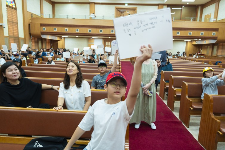 YTo1ODp7czo4OiJGaWxlTmFtZSI7czo0MDoiYzU0ZWM0OGMtYWEwZi00YmJiLWFlMjMtMmYwYjRkMjc0NDQwLmpwZyI7czoxMjoiRmlsZURhdGVUaW1lIjtpOjE3NTg1OTgwNTU7czo4OiJGaWxlU2l6ZSI7aTozNDE3NTQ3O3M6ODoiRmlsZVR5cGUiO2k6MjtzOjg6Ik1pbWVUeXBlIjtzOjEwOiJpbWFnZS9qcGVnIjtzOjEzOiJTZWN0aW9uc0ZvdW5kIjtzOjMwOiJBTllfVEFHLCBJRkQwLCBUSFVNQk5BSUwsIEVYSUYiO3M6ODoiQ09NUFVURUQiO2E6OTp7czo0OiJodG1sIjtzOjI2OiJ3aWR0aD0iMjczNiIgaGVpZ2h0PSIxODI0IiI7czo2OiJIZWlnaHQiO2k6MTgyNDtzOjU6IldpZHRoIjtpOjI3MzY7czo3OiJJc0NvbG9yIjtpOjE7czoxNzoiQnl0ZU9yZGVyTW90b3JvbGEiO2k6MDtzOjE1OiJBcGVydHVyZUZOdW1iZXIiO3M6NToiZi8zLjUiO3M6OToiQ29weXJpZ2h0IjtzOjQ6IllBQkMiO3M6MTg6IlRodW1ibmFpbC5GaWxlVHlwZSI7aToyO3M6MTg6IlRodW1ibmFpbC5NaW1lVHlwZSI7czoxMDoiaW1hZ2UvanBlZyI7fXM6NDoiTWFrZSI7czo0OiJTT05ZIjtzOjU6Ik1vZGVsIjtzOjg6IklMQ0UtN000IjtzOjExOiJYUmVzb2x1dGlvbiI7czo1OiIyNDAvMSI7czoxMToiWVJlc29sdXRpb24iO3M6NToiMjQwLzEiO3M6MTQ6IlJlc29sdXRpb25Vbml0IjtpOjI7czo4OiJTb2Z0d2FyZSI7czo1MjoiQWRvYmUgUGhvdG9zaG9wIExpZ2h0cm9vbSBDbGFzc2ljIDE0LjEuMSAoTWFjaW50b3NoKSI7czo4OiJEYXRlVGltZSI7czoxOToiMjAyNTowOToyMyAxMjoxODozMCI7czo2OiJBcnRpc3QiO3M6NzoiWUFCQ19TRyI7czo5OiJDb3B5cmlnaHQiO3M6NDoiWUFCQyI7czoxNjoiRXhpZl9JRkRfUG9pbnRlciI7aToyNTQ7czo5OiJUSFVNQk5BSUwiO2E6Njp7czoxMToiQ29tcHJlc3Npb24iO2k6NjtzOjExOiJYUmVzb2x1dGlvbiI7czo0OiI3Mi8xIjtzOjExOiJZUmVzb2x1dGlvbiI7czo0OiI3Mi8xIjtzOjE0OiJSZXNvbHV0aW9uVW5pdCI7aToyO3M6MjE6IkpQRUdJbnRlcmNoYW5nZUZvcm1hdCI7aToxMDQwO3M6Mjc6IkpQRUdJbnRlcmNoYW5nZUZvcm1hdExlbmd0aCI7aToxOTc1NDt9czoxMjoiRXhwb3N1cmVUaW1lIjtzOjU6IjEvMTYwIjtzOjc6IkZOdW1iZXIiO3M6NToiMzUvMTAiO3M6MTU6IkV4cG9zdXJlUHJvZ3JhbSI7aToxO3M6MTU6IklTT1NwZWVkUmF0aW5ncyI7aTo4MDA7czoxOToiVW5kZWZpbmVkVGFnOjB4ODgzMCI7aToyO3M6MTk6IlVuZGVmaW5lZFRhZzoweDg4MzIiO2k6ODAwO3M6MTE6IkV4aWZWZXJzaW9uIjtzOjQ6IjAyMzIiO3M6MTY6IkRhdGVUaW1lT3JpZ2luYWwiO3M6MTk6IjIwMjU6MDk6MjEgMTQ6MTE6MTUiO3M6MTc6IkRhdGVUaW1lRGlnaXRpemVkIjtzOjE5OiIyMDI1OjA5OjIxIDE0OjExOjE1IjtzOjE5OiJVbmRlZmluZWRUYWc6MHg5MDEwIjtzOjY6IiswOTowMCI7czoxOToiVW5kZWZpbmVkVGFnOjB4OTAxMSI7czo2OiIrMDk6MDAiO3M6MTk6IlVuZGVmaW5lZFRhZzoweDkwMTIiO3M6NjoiKzA5OjAwIjtzOjE3OiJTaHV0dGVyU3BlZWRWYWx1ZSI7czoxNToiNzMyMTkyOC8xMDAwMDAwIjtzOjEzOiJBcGVydHVyZVZhbHVlIjtzOjEzOiIzNjE0NzEvMTAwMDAwIjtzOjE1OiJCcmlnaHRuZXNzVmFsdWUiO3M6OToiNTgwNC8yNTYwIjtzOjE3OiJFeHBvc3VyZUJpYXNWYWx1ZSI7czo0OiIwLzEwIjtzOjE2OiJNYXhBcGVydHVyZVZhbHVlIjtzOjc6Ijc2MC8yNTYiO3M6MTI6Ik1ldGVyaW5nTW9kZSI7aTo1O3M6MTE6IkxpZ2h0U291cmNlIjtpOjI1NTtzOjU6IkZsYXNoIjtpOjE2O3M6MTE6IkZvY2FsTGVuZ3RoIjtzOjY6IjI0MC8xMCI7czoxODoiU3ViU2VjVGltZU9yaWdpbmFsIjtzOjM6IjQ1NCI7czoxOToiU3ViU2VjVGltZURpZ2l0aXplZCI7czozOiI0NTQiO3M6MTA6IkNvbG9yU3BhY2UiO2k6NjU1MzU7czoyMToiRm9jYWxQbGFuZVhSZXNvbHV0aW9uIjtzOjE0OiI2NDQ0OTMzOS8zMjc2OCI7czoyMToiRm9jYWxQbGFuZVlSZXNvbHV0aW9uIjtzOjE0OiI2NDQ0OTMzOS8zMjc2OCI7czoyNDoiRm9jYWxQbGFuZVJlc29sdXRpb25Vbml0IjtpOjM7czoxMDoiRmlsZVNvdXJjZSI7czoxOiIDIjtzOjk6IlNjZW5lVHlwZSI7czoxOiIBIjtzOjE0OiJDdXN0b21SZW5kZXJlZCI7aTowO3M6MTI6IkV4cG9zdXJlTW9kZSI7aToxO3M6MTI6IldoaXRlQmFsYW5jZSI7aToxO3M6MTY6IkRpZ2l0YWxab29tUmF0aW8iO3M6NToiMTYvMTYiO3M6MjE6IkZvY2FsTGVuZ3RoSW4zNW1tRmlsbSI7aToyNDtzOjE2OiJTY2VuZUNhcHR1cmVUeXBlIjtpOjA7czo4OiJDb250cmFzdCI7aTowO3M6MTA6IlNhdHVyYXRpb24iO2k6MDtzOjk6IlNoYXJwbmVzcyI7aTowO3M6MTk6IlVuZGVmaW5lZFRhZzoweEE0MzIiO2E6NDp7aTowO3M6NjoiMjQwLzEwIjtpOjE7czo2OiI3MDAvMTAiO2k6MjtzOjU6IjI4LzEwIjtpOjM7czo1OiIyOC8xMCI7fXM6MTk6IlVuZGVmaW5lZFRhZzoweEE0MzQiO3M6MjE6IkZFIDI0LTcwbW0gRjIuOCBHTSBJSSI7fQ==