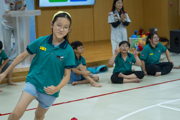 YTo1ODp7czo4OiJGaWxlTmFtZSI7czo0MDoiYzlmNDFmYjItMGZmYS00NGM1LTgxN2EtYjlhYmUxZDlhNDM5LmpwZyI7czoxMjoiRmlsZURhdGVUaW1lIjtpOjE3NTc4MjAxODA7czo4OiJGaWxlU2l6ZSI7aTo1OTU1NTU7czo4OiJGaWxlVHlwZSI7aToyO3M6ODoiTWltZVR5cGUiO3M6MTA6ImltYWdlL2pwZWciO3M6MTM6IlNlY3Rpb25zRm91bmQiO3M6MzA6IkFOWV9UQUcsIElGRDAsIFRIVU1CTkFJTCwgRVhJRiI7czo4OiJDT01QVVRFRCI7YTo5OntzOjQ6Imh0bWwiO3M6MjU6IndpZHRoPSIxMTUyIiBoZWlnaHQ9Ijc2OCIiO3M6NjoiSGVpZ2h0IjtpOjc2ODtzOjU6IldpZHRoIjtpOjExNTI7czo3OiJJc0NvbG9yIjtpOjE7czoxNzoiQnl0ZU9yZGVyTW90b3JvbGEiO2k6MDtzOjE1OiJBcGVydHVyZUZOdW1iZXIiO3M6NToiZi8yLjgiO3M6OToiQ29weXJpZ2h0IjtzOjQ6IllBQkMiO3M6MTg6IlRodW1ibmFpbC5GaWxlVHlwZSI7aToyO3M6MTg6IlRodW1ibmFpbC5NaW1lVHlwZSI7czoxMDoiaW1hZ2UvanBlZyI7fXM6NDoiTWFrZSI7czo0OiJTT05ZIjtzOjU6Ik1vZGVsIjtzOjg6IklMQ0UtN000IjtzOjExOiJYUmVzb2x1dGlvbiI7czo1OiIyNDAvMSI7czoxMToiWVJlc29sdXRpb24iO3M6NToiMjQwLzEiO3M6MTQ6IlJlc29sdXRpb25Vbml0IjtpOjI7czo4OiJTb2Z0d2FyZSI7czo1MjoiQWRvYmUgUGhvdG9zaG9wIExpZ2h0cm9vbSBDbGFzc2ljIDE0LjUuMSAoTWFjaW50b3NoKSI7czo4OiJEYXRlVGltZSI7czoxOToiMjAyNTowOToxNCAxMjoyMToxMSI7czo2OiJBcnRpc3QiO3M6NzoiWUFCQ19TRyI7czo5OiJDb3B5cmlnaHQiO3M6NDoiWUFCQyI7czoxNjoiRXhpZl9JRkRfUG9pbnRlciI7aToyNTQ7czo5OiJUSFVNQk5BSUwiO2E6Njp7czoxMToiQ29tcHJlc3Npb24iO2k6NjtzOjExOiJYUmVzb2x1dGlvbiI7czo0OiI3Mi8xIjtzOjExOiJZUmVzb2x1dGlvbiI7czo0OiI3Mi8xIjtzOjE0OiJSZXNvbHV0aW9uVW5pdCI7aToyO3M6MjE6IkpQRUdJbnRlcmNoYW5nZUZvcm1hdCI7aToxMDQwO3M6Mjc6IkpQRUdJbnRlcmNoYW5nZUZvcm1hdExlbmd0aCI7aToxNjE3NDt9czoxMjoiRXhwb3N1cmVUaW1lIjtzOjU6IjEvMzIwIjtzOjc6IkZOdW1iZXIiO3M6NToiMjgvMTAiO3M6MTU6IkV4cG9zdXJlUHJvZ3JhbSI7aToxO3M6MTU6IklTT1NwZWVkUmF0aW5ncyI7aTo1MDA7czoxOToiVW5kZWZpbmVkVGFnOjB4ODgzMCI7aToyO3M6MTk6IlVuZGVmaW5lZFRhZzoweDg4MzIiO2k6NTAwO3M6MTE6IkV4aWZWZXJzaW9uIjtzOjQ6IjAyMzIiO3M6MTY6IkRhdGVUaW1lT3JpZ2luYWwiO3M6MTk6IjIwMjU6MDk6MTMgMTA6NTY6NTQiO3M6MTc6IkRhdGVUaW1lRGlnaXRpemVkIjtzOjE5OiIyMDI1OjA5OjEzIDEwOjU2OjU0IjtzOjE5OiJVbmRlZmluZWRUYWc6MHg5MDEwIjtzOjY6IiswOTowMCI7czoxOToiVW5kZWZpbmVkVGFnOjB4OTAxMSI7czo2OiIrMDk6MDAiO3M6MTk6IlVuZGVmaW5lZFRhZzoweDkwMTIiO3M6NjoiKzA5OjAwIjtzOjE3OiJTaHV0dGVyU3BlZWRWYWx1ZSI7czoxNToiODMyMTkyOC8xMDAwMDAwIjtzOjEzOiJBcGVydHVyZVZhbHVlIjtzOjE1OiIyOTcwODU0LzEwMDAwMDAiO3M6MTU6IkJyaWdodG5lc3NWYWx1ZSI7czo5OiI4NDk0LzI1NjAiO3M6MTc6IkV4cG9zdXJlQmlhc1ZhbHVlIjtzOjQ6IjAvMTAiO3M6MTY6Ik1heEFwZXJ0dXJlVmFsdWUiO3M6NzoiNzYwLzI1NiI7czoxMjoiTWV0ZXJpbmdNb2RlIjtpOjU7czoxMToiTGlnaHRTb3VyY2UiO2k6MDtzOjU6IkZsYXNoIjtpOjEzO3M6MTE6IkZvY2FsTGVuZ3RoIjtzOjY6IjUwMC8xMCI7czoxODoiU3ViU2VjVGltZU9yaWdpbmFsIjtzOjM6IjAwMSI7czoxOToiU3ViU2VjVGltZURpZ2l0aXplZCI7czozOiIwMDEiO3M6MTA6IkNvbG9yU3BhY2UiO2k6NjU1MzU7czoyMToiRm9jYWxQbGFuZVhSZXNvbHV0aW9uIjtzOjE0OiI2NDQ0OTMzOS8zMjc2OCI7czoyMToiRm9jYWxQbGFuZVlSZXNvbHV0aW9uIjtzOjE0OiI2NDQ0OTMzOS8zMjc2OCI7czoyNDoiRm9jYWxQbGFuZVJlc29sdXRpb25Vbml0IjtpOjM7czoxMDoiRmlsZVNvdXJjZSI7czoxOiIDIjtzOjk6IlNjZW5lVHlwZSI7czoxOiIBIjtzOjE0OiJDdXN0b21SZW5kZXJlZCI7aTowO3M6MTI6IkV4cG9zdXJlTW9kZSI7aToxO3M6MTI6IldoaXRlQmFsYW5jZSI7aToxO3M6MTY6IkRpZ2l0YWxab29tUmF0aW8iO3M6NToiMTYvMTYiO3M6MjE6IkZvY2FsTGVuZ3RoSW4zNW1tRmlsbSI7aTo3NTtzOjE2OiJTY2VuZUNhcHR1cmVUeXBlIjtpOjA7czo4OiJDb250cmFzdCI7aTowO3M6MTA6IlNhdHVyYXRpb24iO2k6MDtzOjk6IlNoYXJwbmVzcyI7aTowO3M6MTk6IlVuZGVmaW5lZFRhZzoweEE0MzIiO2E6NDp7aTowO3M6NjoiMjQwLzEwIjtpOjE7czo2OiI3MDAvMTAiO2k6MjtzOjU6IjI4LzEwIjtpOjM7czo1OiIyOC8xMCI7fXM6MTk6IlVuZGVmaW5lZFRhZzoweEE0MzQiO3M6MjE6IkZFIDI0LTcwbW0gRjIuOCBHTSBJSSI7fQ==