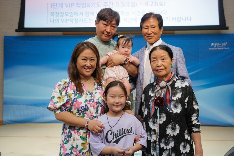 YTo1Nzp7czo4OiJGaWxlTmFtZSI7czo0MDoiZDk5NzQyN2UtMzM2ZS00ODAzLTljNzMtNTVjYTc2YzRhN2FhLmpwZyI7czoxMjoiRmlsZURhdGVUaW1lIjtpOjE2OTUxMDExMjE7czo4OiJGaWxlU2l6ZSI7aTozMzc4MjQ5O3M6ODoiRmlsZVR5cGUiO2k6MjtzOjg6Ik1pbWVUeXBlIjtzOjEwOiJpbWFnZS9qcGVnIjtzOjEzOiJTZWN0aW9uc0ZvdW5kIjtzOjMwOiJBTllfVEFHLCBJRkQwLCBUSFVNQk5BSUwsIEVYSUYiO3M6ODoiQ09NUFVURUQiO2E6MTA6e3M6NDoiaHRtbCI7czoyNjoid2lkdGg9IjI3NDkiIGhlaWdodD0iMTgzMyIiO3M6NjoiSGVpZ2h0IjtpOjE4MzM7czo1OiJXaWR0aCI7aToyNzQ5O3M6NzoiSXNDb2xvciI7aToxO3M6MTc6IkJ5dGVPcmRlck1vdG9yb2xhIjtpOjA7czo4OiJDQ0RXaWR0aCI7czo0OiIxM21tIjtzOjE1OiJBcGVydHVyZUZOdW1iZXIiO3M6NToiZi80LjAiO3M6OToiQ29weXJpZ2h0IjtzOjQ6IllBQkMiO3M6MTg6IlRodW1ibmFpbC5GaWxlVHlwZSI7aToyO3M6MTg6IlRodW1ibmFpbC5NaW1lVHlwZSI7czoxMDoiaW1hZ2UvanBlZyI7fXM6NDoiTWFrZSI7czo0OiJTT05ZIjtzOjU6Ik1vZGVsIjtzOjg6IklMQ0UtN000IjtzOjExOiJYUmVzb2x1dGlvbiI7czo1OiIyNDAvMSI7czoxMToiWVJlc29sdXRpb24iO3M6NToiMjQwLzEiO3M6MTQ6IlJlc29sdXRpb25Vbml0IjtpOjI7czo4OiJTb2Z0d2FyZSI7czo1MDoiQWRvYmUgUGhvdG9zaG9wIExpZ2h0cm9vbSBDbGFzc2ljIDEyLjUgKE1hY2ludG9zaCkiO3M6ODoiRGF0ZVRpbWUiO3M6MTk6IjIwMjM6MDk6MTggMjE6MzE6NTAiO3M6NjoiQXJ0aXN0IjtzOjc6IllBQkNfU0ciO3M6MTY6IllDYkNyUG9zaXRpb25pbmciO2k6MjtzOjE5OiJSZWZlcmVuY2VCbGFja1doaXRlIjthOjY6e2k6MDtzOjM6IjAvMSI7aToxO3M6NToiMjU1LzEiO2k6MjtzOjU6IjEyOC8xIjtpOjM7czo1OiIyNTUvMSI7aTo0O3M6NToiMTI4LzEiO2k6NTtzOjU6IjI1NS8xIjt9czo5OiJDb3B5cmlnaHQiO3M6NDoiWUFCQyI7czoxNjoiRXhpZl9JRkRfUG9pbnRlciI7aTozMjQ7czo5OiJUSFVNQk5BSUwiO2E6Njp7czoxMToiQ29tcHJlc3Npb24iO2k6NjtzOjExOiJYUmVzb2x1dGlvbiI7czo1OiIyNDAvMSI7czoxMToiWVJlc29sdXRpb24iO3M6NToiMjQwLzEiO3M6MTQ6IlJlc29sdXRpb25Vbml0IjtpOjI7czoyMToiSlBFR0ludGVyY2hhbmdlRm9ybWF0IjtpOjk5NjtzOjI3OiJKUEVHSW50ZXJjaGFuZ2VGb3JtYXRMZW5ndGgiO2k6MTg2ODc7fXM6MTI6IkV4cG9zdXJlVGltZSI7czo1OiIxLzgwMCI7czo3OiJGTnVtYmVyIjtzOjM6IjQvMSI7czoxNToiRXhwb3N1cmVQcm9ncmFtIjtpOjE7czoxNToiSVNPU3BlZWRSYXRpbmdzIjtpOjE2MDA7czoxMToiRXhpZlZlcnNpb24iO3M6NDoiMDIyMSI7czoxNjoiRGF0ZVRpbWVPcmlnaW5hbCI7czoxOToiMjAyMzowOToxNyAxMzoxMDo0OSI7czoxNzoiRGF0ZVRpbWVEaWdpdGl6ZWQiO3M6MTk6IjIwMjM6MDk6MTcgMTM6MTA6NDkiO3M6MjM6IkNvbXBvbmVudHNDb25maWd1cmF0aW9uIjtzOjQ6IgECAwAiO3M6MTc6IlNodXR0ZXJTcGVlZFZhbHVlIjtzOjE1OiI5NjQzODU2LzEwMDAwMDAiO3M6MTM6IkFwZXJ0dXJlVmFsdWUiO3M6MzoiNC8xIjtzOjE1OiJCcmlnaHRuZXNzVmFsdWUiO3M6MTA6IjEwMTE0LzI1NjAiO3M6MTc6IkV4cG9zdXJlQmlhc1ZhbHVlIjtzOjQ6IjAvMTAiO3M6MTY6Ik1heEFwZXJ0dXJlVmFsdWUiO3M6ODoiMTAyNC8yNTYiO3M6MTI6Ik1ldGVyaW5nTW9kZSI7aTo1O3M6MTE6IkxpZ2h0U291cmNlIjtpOjA7czo1OiJGbGFzaCI7aToxNjtzOjExOiJGb2NhbExlbmd0aCI7czo2OiI0NDAvMTAiO3M6MTg6IlN1YlNlY1RpbWVPcmlnaW5hbCI7czozOiI0MjQiO3M6MTk6IlN1YlNlY1RpbWVEaWdpdGl6ZWQiO3M6MzoiNDI0IjtzOjE1OiJGbGFzaFBpeFZlcnNpb24iO3M6NDoiMDEwMCI7czoxMDoiQ29sb3JTcGFjZSI7aToxO3M6MTQ6IkV4aWZJbWFnZVdpZHRoIjtpOjI3NDk7czoxNToiRXhpZkltYWdlTGVuZ3RoIjtpOjE4MzM7czoyMToiRm9jYWxQbGFuZVhSZXNvbHV0aW9uIjtzOjE0OiI2NDQ0OTMzOS8zMjc2OCI7czoyMToiRm9jYWxQbGFuZVlSZXNvbHV0aW9uIjtzOjE0OiI2NDQ0OTMzOS8zMjc2OCI7czoyNDoiRm9jYWxQbGFuZVJlc29sdXRpb25Vbml0IjtpOjM7czoxMDoiRmlsZVNvdXJjZSI7czoxOiIDIjtzOjk6IlNjZW5lVHlwZSI7czoxOiIBIjtzOjE0OiJDdXN0b21SZW5kZXJlZCI7aTowO3M6MTI6IkV4cG9zdXJlTW9kZSI7aToxO3M6MTI6IldoaXRlQmFsYW5jZSI7aToxO3M6MTY6IkRpZ2l0YWxab29tUmF0aW8iO3M6NToiMTYvMTYiO3M6MjE6IkZvY2FsTGVuZ3RoSW4zNW1tRmlsbSI7aTo0NDtzOjE2OiJTY2VuZUNhcHR1cmVUeXBlIjtpOjA7czo4OiJDb250cmFzdCI7aTowO3M6MTA6IlNhdHVyYXRpb24iO2k6MDtzOjk6IlNoYXJwbmVzcyI7aTowO30=