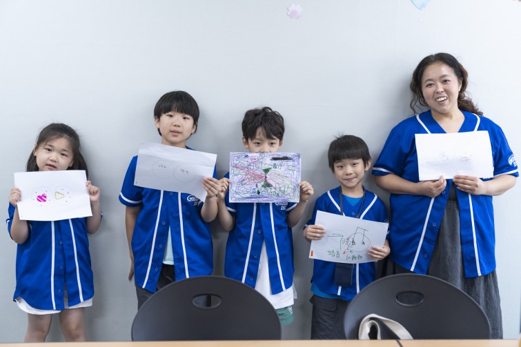 YTo1ODp7czo4OiJGaWxlTmFtZSI7czo0MDoiZGQzZmUyNDEtNzRmZi00OThmLTkwNjAtOGNkYzk4ZmFlMDZjLmpwZyI7czoxMjoiRmlsZURhdGVUaW1lIjtpOjE3NTc4MjkxMzA7czo4OiJGaWxlU2l6ZSI7aToxMzA2MTA1O3M6ODoiRmlsZVR5cGUiO2k6MjtzOjg6Ik1pbWVUeXBlIjtzOjEwOiJpbWFnZS9qcGVnIjtzOjEzOiJTZWN0aW9uc0ZvdW5kIjtzOjMwOiJBTllfVEFHLCBJRkQwLCBUSFVNQk5BSUwsIEVYSUYiO3M6ODoiQ09NUFVURUQiO2E6OTp7czo0OiJodG1sIjtzOjI2OiJ3aWR0aD0iMTcyMSIgaGVpZ2h0PSIxMTQ3IiI7czo2OiJIZWlnaHQiO2k6MTE0NztzOjU6IldpZHRoIjtpOjE3MjE7czo3OiJJc0NvbG9yIjtpOjE7czoxNzoiQnl0ZU9yZGVyTW90b3JvbGEiO2k6MDtzOjE1OiJBcGVydHVyZUZOdW1iZXIiO3M6NToiZi80LjAiO3M6OToiQ29weXJpZ2h0IjtzOjQ6IllBQkMiO3M6MTg6IlRodW1ibmFpbC5GaWxlVHlwZSI7aToyO3M6MTg6IlRodW1ibmFpbC5NaW1lVHlwZSI7czoxMDoiaW1hZ2UvanBlZyI7fXM6NDoiTWFrZSI7czo0OiJTT05ZIjtzOjU6Ik1vZGVsIjtzOjg6IklMQ0UtN000IjtzOjExOiJYUmVzb2x1dGlvbiI7czo1OiIyNDAvMSI7czoxMToiWVJlc29sdXRpb24iO3M6NToiMjQwLzEiO3M6MTQ6IlJlc29sdXRpb25Vbml0IjtpOjI7czo4OiJTb2Z0d2FyZSI7czo1MjoiQWRvYmUgUGhvdG9zaG9wIExpZ2h0cm9vbSBDbGFzc2ljIDE0LjUuMSAoTWFjaW50b3NoKSI7czo4OiJEYXRlVGltZSI7czoxOToiMjAyNTowOToxNCAxNDo1MDo1MSI7czo2OiJBcnRpc3QiO3M6NzoiWUFCQ19TRyI7czo5OiJDb3B5cmlnaHQiO3M6NDoiWUFCQyI7czoxNjoiRXhpZl9JRkRfUG9pbnRlciI7aToyNTQ7czo5OiJUSFVNQk5BSUwiO2E6Njp7czoxMToiQ29tcHJlc3Npb24iO2k6NjtzOjExOiJYUmVzb2x1dGlvbiI7czo0OiI3Mi8xIjtzOjExOiJZUmVzb2x1dGlvbiI7czo0OiI3Mi8xIjtzOjE0OiJSZXNvbHV0aW9uVW5pdCI7aToyO3M6MjE6IkpQRUdJbnRlcmNoYW5nZUZvcm1hdCI7aToxMDQwO3M6Mjc6IkpQRUdJbnRlcmNoYW5nZUZvcm1hdExlbmd0aCI7aToxNDYzODt9czoxMjoiRXhwb3N1cmVUaW1lIjtzOjU6IjEvMTAwIjtzOjc6IkZOdW1iZXIiO3M6MzoiNC8xIjtzOjE1OiJFeHBvc3VyZVByb2dyYW0iO2k6MTtzOjE1OiJJU09TcGVlZFJhdGluZ3MiO2k6ODAwO3M6MTk6IlVuZGVmaW5lZFRhZzoweDg4MzAiO2k6MjtzOjE5OiJVbmRlZmluZWRUYWc6MHg4ODMyIjtpOjgwMDtzOjExOiJFeGlmVmVyc2lvbiI7czo0OiIwMjMyIjtzOjE2OiJEYXRlVGltZU9yaWdpbmFsIjtzOjE5OiIyMDI1OjA5OjE0IDE0OjI4OjEzIjtzOjE3OiJEYXRlVGltZURpZ2l0aXplZCI7czoxOToiMjAyNTowOToxNCAxNDoyODoxMyI7czoxOToiVW5kZWZpbmVkVGFnOjB4OTAxMCI7czo2OiIrMDk6MDAiO3M6MTk6IlVuZGVmaW5lZFRhZzoweDkwMTEiO3M6NjoiKzA5OjAwIjtzOjE5OiJVbmRlZmluZWRUYWc6MHg5MDEyIjtzOjY6IiswOTowMCI7czoxNzoiU2h1dHRlclNwZWVkVmFsdWUiO3M6MTU6IjY2NDM4NTYvMTAwMDAwMCI7czoxMzoiQXBlcnR1cmVWYWx1ZSI7czozOiI0LzEiO3M6MTU6IkJyaWdodG5lc3NWYWx1ZSI7czoxMDoiMTA0NDQvMjU2MCI7czoxNzoiRXhwb3N1cmVCaWFzVmFsdWUiO3M6NDoiMC8xMCI7czoxNjoiTWF4QXBlcnR1cmVWYWx1ZSI7czo3OiI3NjAvMjU2IjtzOjEyOiJNZXRlcmluZ01vZGUiO2k6NTtzOjExOiJMaWdodFNvdXJjZSI7aToyNTU7czo1OiJGbGFzaCI7aToxNjtzOjExOiJGb2NhbExlbmd0aCI7czo2OiI0NDAvMTAiO3M6MTg6IlN1YlNlY1RpbWVPcmlnaW5hbCI7czozOiI3MjAiO3M6MTk6IlN1YlNlY1RpbWVEaWdpdGl6ZWQiO3M6MzoiNzIwIjtzOjEwOiJDb2xvclNwYWNlIjtpOjY1NTM1O3M6MjE6IkZvY2FsUGxhbmVYUmVzb2x1dGlvbiI7czoxNDoiNjQ0NDkzMzkvMzI3NjgiO3M6MjE6IkZvY2FsUGxhbmVZUmVzb2x1dGlvbiI7czoxNDoiNjQ0NDkzMzkvMzI3NjgiO3M6MjQ6IkZvY2FsUGxhbmVSZXNvbHV0aW9uVW5pdCI7aTozO3M6MTA6IkZpbGVTb3VyY2UiO3M6MToiAyI7czo5OiJTY2VuZVR5cGUiO3M6MToiASI7czoxNDoiQ3VzdG9tUmVuZGVyZWQiO2k6MDtzOjEyOiJFeHBvc3VyZU1vZGUiO2k6MTtzOjEyOiJXaGl0ZUJhbGFuY2UiO2k6MTtzOjE2OiJEaWdpdGFsWm9vbVJhdGlvIjtzOjU6IjE2LzE2IjtzOjIxOiJGb2NhbExlbmd0aEluMzVtbUZpbG0iO2k6NDQ7czoxNjoiU2NlbmVDYXB0dXJlVHlwZSI7aTowO3M6ODoiQ29udHJhc3QiO2k6MDtzOjEwOiJTYXR1cmF0aW9uIjtpOjA7czo5OiJTaGFycG5lc3MiO2k6MDtzOjE5OiJVbmRlZmluZWRUYWc6MHhBNDMyIjthOjQ6e2k6MDtzOjY6IjI0MC8xMCI7aToxO3M6NjoiNzAwLzEwIjtpOjI7czo1OiIyOC8xMCI7aTozO3M6NToiMjgvMTAiO31zOjE5OiJVbmRlZmluZWRUYWc6MHhBNDM0IjtzOjIxOiJGRSAyNC03MG1tIEYyLjggR00gSUkiO30=