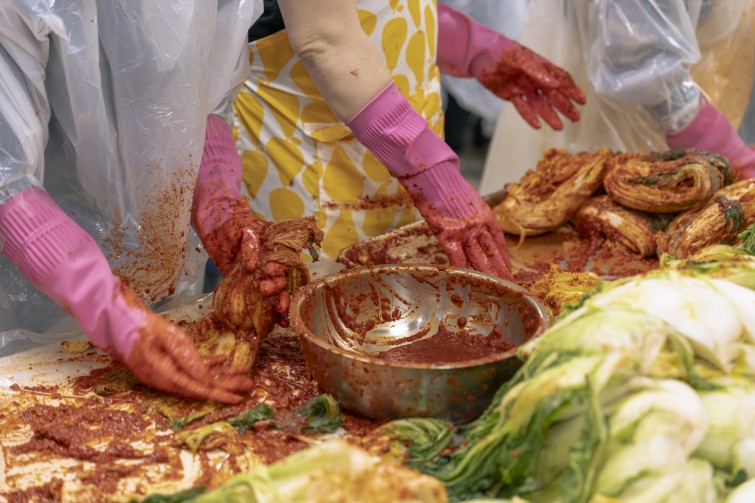 YTo1ODp7czo4OiJGaWxlTmFtZSI7czo0MDoiZTFhMDc0ZWItYmI3YS00YjJhLWFlNTQtNjdjM2NjOTgzMGUyLmpwZyI7czoxMjoiRmlsZURhdGVUaW1lIjtpOjE3NjQ4MzQ2MTI7czo4OiJGaWxlU2l6ZSI7aToxNDExMDIzO3M6ODoiRmlsZVR5cGUiO2k6MjtzOjg6Ik1pbWVUeXBlIjtzOjEwOiJpbWFnZS9qcGVnIjtzOjEzOiJTZWN0aW9uc0ZvdW5kIjtzOjMwOiJBTllfVEFHLCBJRkQwLCBUSFVNQk5BSUwsIEVYSUYiO3M6ODoiQ09NUFVURUQiO2E6OTp7czo0OiJodG1sIjtzOjI2OiJ3aWR0aD0iMTcxNCIgaGVpZ2h0PSIxMTQzIiI7czo2OiJIZWlnaHQiO2k6MTE0MztzOjU6IldpZHRoIjtpOjE3MTQ7czo3OiJJc0NvbG9yIjtpOjE7czoxNzoiQnl0ZU9yZGVyTW90b3JvbGEiO2k6MDtzOjE1OiJBcGVydHVyZUZOdW1iZXIiO3M6NToiZi8zLjIiO3M6OToiQ29weXJpZ2h0IjtzOjQ6IllBQkMiO3M6MTg6IlRodW1ibmFpbC5GaWxlVHlwZSI7aToyO3M6MTg6IlRodW1ibmFpbC5NaW1lVHlwZSI7czoxMDoiaW1hZ2UvanBlZyI7fXM6NDoiTWFrZSI7czo0OiJTT05ZIjtzOjU6Ik1vZGVsIjtzOjg6IklMQ0UtN000IjtzOjExOiJYUmVzb2x1dGlvbiI7czo1OiIyNDAvMSI7czoxMToiWVJlc29sdXRpb24iO3M6NToiMjQwLzEiO3M6MTQ6IlJlc29sdXRpb25Vbml0IjtpOjI7czo4OiJTb2Z0d2FyZSI7czo1MjoiQWRvYmUgUGhvdG9zaG9wIExpZ2h0cm9vbSBDbGFzc2ljIDE1LjAuMSAoTWFjaW50b3NoKSI7czo4OiJEYXRlVGltZSI7czoxOToiMjAyNToxMjowNCAxNTo0Njo0NCI7czo2OiJBcnRpc3QiO3M6NzoiWUFCQ19TRyI7czo5OiJDb3B5cmlnaHQiO3M6NDoiWUFCQyI7czoxNjoiRXhpZl9JRkRfUG9pbnRlciI7aToyNTQ7czo5OiJUSFVNQk5BSUwiO2E6Njp7czoxMToiQ29tcHJlc3Npb24iO2k6NjtzOjExOiJYUmVzb2x1dGlvbiI7czo0OiI3Mi8xIjtzOjExOiJZUmVzb2x1dGlvbiI7czo0OiI3Mi8xIjtzOjE0OiJSZXNvbHV0aW9uVW5pdCI7aToyO3M6MjE6IkpQRUdJbnRlcmNoYW5nZUZvcm1hdCI7aToxMDQwO3M6Mjc6IkpQRUdJbnRlcmNoYW5nZUZvcm1hdExlbmd0aCI7aToxOTQwNjt9czoxMjoiRXhwb3N1cmVUaW1lIjtzOjQ6IjEvNjAiO3M6NzoiRk51bWJlciI7czo1OiIzMi8xMCI7czoxNToiRXhwb3N1cmVQcm9ncmFtIjtpOjE7czoxNToiSVNPU3BlZWRSYXRpbmdzIjtpOjIwMDtzOjE5OiJVbmRlZmluZWRUYWc6MHg4ODMwIjtpOjI7czoxOToiVW5kZWZpbmVkVGFnOjB4ODgzMiI7aToyMDA7czoxMToiRXhpZlZlcnNpb24iO3M6NDoiMDIzMiI7czoxNjoiRGF0ZVRpbWVPcmlnaW5hbCI7czoxOToiMjAyNToxMjowNCAxMDoxMjoyNyI7czoxNzoiRGF0ZVRpbWVEaWdpdGl6ZWQiO3M6MTk6IjIwMjU6MTI6MDQgMTA6MTI6MjciO3M6MTk6IlVuZGVmaW5lZFRhZzoweDkwMTAiO3M6NjoiKzA5OjAwIjtzOjE5OiJVbmRlZmluZWRUYWc6MHg5MDExIjtzOjY6IiswOTowMCI7czoxOToiVW5kZWZpbmVkVGFnOjB4OTAxMiI7czo2OiIrMDk6MDAiO3M6MTc6IlNodXR0ZXJTcGVlZFZhbHVlIjtzOjE1OiI1OTA2ODkxLzEwMDAwMDAiO3M6MTM6IkFwZXJ0dXJlVmFsdWUiO3M6MTU6IjMzNTYxNDQvMTAwMDAwMCI7czoxNToiQnJpZ2h0bmVzc1ZhbHVlIjtzOjk6IjcyNjQvMjU2MCI7czoxNzoiRXhwb3N1cmVCaWFzVmFsdWUiO3M6NDoiMC8xMCI7czoxNjoiTWF4QXBlcnR1cmVWYWx1ZSI7czo3OiI3NjAvMjU2IjtzOjEyOiJNZXRlcmluZ01vZGUiO2k6NTtzOjExOiJMaWdodFNvdXJjZSI7aTowO3M6NToiRmxhc2giO2k6MTM7czoxMToiRm9jYWxMZW5ndGgiO3M6NjoiNzAwLzEwIjtzOjE4OiJTdWJTZWNUaW1lT3JpZ2luYWwiO3M6MzoiNTc5IjtzOjE5OiJTdWJTZWNUaW1lRGlnaXRpemVkIjtzOjM6IjU3OSI7czoxMDoiQ29sb3JTcGFjZSI7aTo2NTUzNTtzOjIxOiJGb2NhbFBsYW5lWFJlc29sdXRpb24iO3M6MTQ6IjY0NDQ5MzM5LzMyNzY4IjtzOjIxOiJGb2NhbFBsYW5lWVJlc29sdXRpb24iO3M6MTQ6IjY0NDQ5MzM5LzMyNzY4IjtzOjI0OiJGb2NhbFBsYW5lUmVzb2x1dGlvblVuaXQiO2k6MztzOjEwOiJGaWxlU291cmNlIjtzOjE6IgMiO3M6OToiU2NlbmVUeXBlIjtzOjE6IgEiO3M6MTQ6IkN1c3RvbVJlbmRlcmVkIjtpOjA7czoxMjoiRXhwb3N1cmVNb2RlIjtpOjE7czoxMjoiV2hpdGVCYWxhbmNlIjtpOjE7czoxNjoiRGlnaXRhbFpvb21SYXRpbyI7czo1OiIxNi8xNiI7czoyMToiRm9jYWxMZW5ndGhJbjM1bW1GaWxtIjtpOjcwO3M6MTY6IlNjZW5lQ2FwdHVyZVR5cGUiO2k6MDtzOjg6IkNvbnRyYXN0IjtpOjA7czoxMDoiU2F0dXJhdGlvbiI7aTowO3M6OToiU2hhcnBuZXNzIjtpOjA7czoxOToiVW5kZWZpbmVkVGFnOjB4QTQzMiI7YTo0OntpOjA7czo2OiIyNDAvMTAiO2k6MTtzOjY6IjcwMC8xMCI7aToyO3M6NToiMjgvMTAiO2k6MztzOjU6IjI4LzEwIjt9czoxOToiVW5kZWZpbmVkVGFnOjB4QTQzNCI7czoyMToiRkUgMjQtNzBtbSBGMi44IEdNIElJIjt9