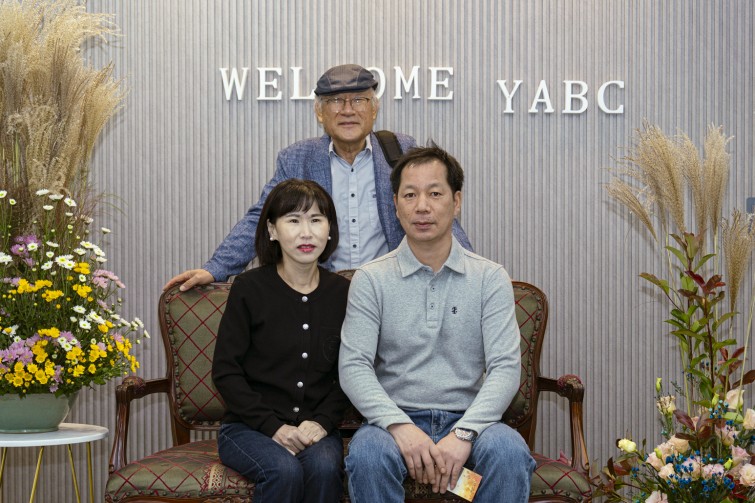 YTo1NDp7czo4OiJGaWxlTmFtZSI7czo0MDoiZTM0ZWY3NTEtOGQ4OS00NGExLWIwYzMtNDQ1OGY5OWFjZjJlLmpwZyI7czoxMjoiRmlsZURhdGVUaW1lIjtpOjE3NjIyNDU1NjE7czo4OiJGaWxlU2l6ZSI7aToxNDkyNDE1O3M6ODoiRmlsZVR5cGUiO2k6MjtzOjg6Ik1pbWVUeXBlIjtzOjEwOiJpbWFnZS9qcGVnIjtzOjEzOiJTZWN0aW9uc0ZvdW5kIjtzOjMwOiJBTllfVEFHLCBJRkQwLCBUSFVNQk5BSUwsIEVYSUYiO3M6ODoiQ09NUFVURUQiO2E6ODp7czo0OiJodG1sIjtzOjI2OiJ3aWR0aD0iMTU0NiIgaGVpZ2h0PSIxMDMxIiI7czo2OiJIZWlnaHQiO2k6MTAzMTtzOjU6IldpZHRoIjtpOjE1NDY7czo3OiJJc0NvbG9yIjtpOjE7czoxNzoiQnl0ZU9yZGVyTW90b3JvbGEiO2k6MDtzOjE1OiJBcGVydHVyZUZOdW1iZXIiO3M6NToiZi8yLjgiO3M6MTg6IlRodW1ibmFpbC5GaWxlVHlwZSI7aToyO3M6MTg6IlRodW1ibmFpbC5NaW1lVHlwZSI7czoxMDoiaW1hZ2UvanBlZyI7fXM6NDoiTWFrZSI7czo0OiJTT05ZIjtzOjU6Ik1vZGVsIjtzOjk6IklMQ0UtN1JNMyI7czoxMToiWFJlc29sdXRpb24iO3M6NToiMjQwLzEiO3M6MTE6IllSZXNvbHV0aW9uIjtzOjU6IjI0MC8xIjtzOjE0OiJSZXNvbHV0aW9uVW5pdCI7aToyO3M6ODoiU29mdHdhcmUiO3M6NTA6IkFkb2JlIFBob3Rvc2hvcCBMaWdodHJvb20gQ2xhc3NpYyAxNS4wIChNYWNpbnRvc2gpIjtzOjg6IkRhdGVUaW1lIjtzOjE5OiIyMDI1OjExOjA0IDE0OjA0OjUwIjtzOjE2OiJFeGlmX0lGRF9Qb2ludGVyIjtpOjIxNDtzOjk6IlRIVU1CTkFJTCI7YTo2OntzOjExOiJDb21wcmVzc2lvbiI7aTo2O3M6MTE6IlhSZXNvbHV0aW9uIjtzOjQ6IjcyLzEiO3M6MTE6IllSZXNvbHV0aW9uIjtzOjQ6IjcyLzEiO3M6MTQ6IlJlc29sdXRpb25Vbml0IjtpOjI7czoyMToiSlBFR0ludGVyY2hhbmdlRm9ybWF0IjtpOjk3NjtzOjI3OiJKUEVHSW50ZXJjaGFuZ2VGb3JtYXRMZW5ndGgiO2k6MTY5ODE7fXM6MTI6IkV4cG9zdXJlVGltZSI7czo1OiIxLzIwMCI7czo3OiJGTnVtYmVyIjtzOjU6IjI4LzEwIjtzOjE1OiJFeHBvc3VyZVByb2dyYW0iO2k6MTtzOjE1OiJJU09TcGVlZFJhdGluZ3MiO2k6NjQwO3M6MTk6IlVuZGVmaW5lZFRhZzoweDg4MzAiO2k6MjtzOjE5OiJVbmRlZmluZWRUYWc6MHg4ODMyIjtpOjY0MDtzOjExOiJFeGlmVmVyc2lvbiI7czo0OiIwMjMxIjtzOjE2OiJEYXRlVGltZU9yaWdpbmFsIjtzOjE5OiIyMDI1OjEwOjI2IDA5OjA3OjI0IjtzOjE3OiJEYXRlVGltZURpZ2l0aXplZCI7czoxOToiMjAyNToxMDoyNiAwOTowNzoyNCI7czoxOToiVW5kZWZpbmVkVGFnOjB4OTAxMCI7czo2OiIrMDk6MDAiO3M6MTk6IlVuZGVmaW5lZFRhZzoweDkwMTEiO3M6NjoiKzA5OjAwIjtzOjE5OiJVbmRlZmluZWRUYWc6MHg5MDEyIjtzOjY6IiswOTowMCI7czoxNzoiU2h1dHRlclNwZWVkVmFsdWUiO3M6MTU6Ijc2NDM4NTYvMTAwMDAwMCI7czoxMzoiQXBlcnR1cmVWYWx1ZSI7czoxNToiMjk3MDg1NC8xMDAwMDAwIjtzOjE1OiJCcmlnaHRuZXNzVmFsdWUiO3M6OToiNTAxNC8yNTYwIjtzOjE3OiJFeHBvc3VyZUJpYXNWYWx1ZSI7czo0OiIwLzEwIjtzOjE2OiJNYXhBcGVydHVyZVZhbHVlIjtzOjc6Ijc2MC8yNTYiO3M6MTI6Ik1ldGVyaW5nTW9kZSI7aTo1O3M6MTE6IkxpZ2h0U291cmNlIjtpOjA7czo1OiJGbGFzaCI7aToxMztzOjExOiJGb2NhbExlbmd0aCI7czo2OiI0NzAvMTAiO3M6MTA6IkNvbG9yU3BhY2UiO2k6NjU1MzU7czoyMToiRm9jYWxQbGFuZVhSZXNvbHV0aW9uIjtzOjE0OiI3MDkyNDEzNC8zMjc2OCI7czoyMToiRm9jYWxQbGFuZVlSZXNvbHV0aW9uIjtzOjE0OiI3MDkyNDEzNC8zMjc2OCI7czoyNDoiRm9jYWxQbGFuZVJlc29sdXRpb25Vbml0IjtpOjM7czoxMDoiRmlsZVNvdXJjZSI7czoxOiIDIjtzOjk6IlNjZW5lVHlwZSI7czoxOiIBIjtzOjE0OiJDdXN0b21SZW5kZXJlZCI7aTowO3M6MTI6IkV4cG9zdXJlTW9kZSI7aToxO3M6MTI6IldoaXRlQmFsYW5jZSI7aTowO3M6MTY6IkRpZ2l0YWxab29tUmF0aW8iO3M6NToiMTYvMTYiO3M6MjE6IkZvY2FsTGVuZ3RoSW4zNW1tRmlsbSI7aTo0NztzOjE2OiJTY2VuZUNhcHR1cmVUeXBlIjtpOjA7czo4OiJDb250cmFzdCI7aTowO3M6MTA6IlNhdHVyYXRpb24iO2k6MDtzOjk6IlNoYXJwbmVzcyI7aTowO3M6MTk6IlVuZGVmaW5lZFRhZzoweEE0MzIiO2E6NDp7aTowO3M6NjoiMjQwLzEwIjtpOjE7czo2OiI3MDAvMTAiO2k6MjtzOjU6IjI4LzEwIjtpOjM7czo1OiIyOC8xMCI7fXM6MTk6IlVuZGVmaW5lZFRhZzoweEE0MzQiO3M6MjE6IkZFIDI0LTcwbW0gRjIuOCBHTSBJSSI7fQ==