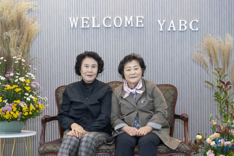 YTo1NDp7czo4OiJGaWxlTmFtZSI7czo0MDoiZTNiNjViOWUtYjEyZC00OTgyLWI1YzktZTk5ZjAxY2Q4YTQ3LmpwZyI7czoxMjoiRmlsZURhdGVUaW1lIjtpOjE3NjIyNDU1NjU7czo4OiJGaWxlU2l6ZSI7aToxMzcwODE1O3M6ODoiRmlsZVR5cGUiO2k6MjtzOjg6Ik1pbWVUeXBlIjtzOjEwOiJpbWFnZS9qcGVnIjtzOjEzOiJTZWN0aW9uc0ZvdW5kIjtzOjMwOiJBTllfVEFHLCBJRkQwLCBUSFVNQk5BSUwsIEVYSUYiO3M6ODoiQ09NUFVURUQiO2E6ODp7czo0OiJodG1sIjtzOjI2OiJ3aWR0aD0iMTUyNyIgaGVpZ2h0PSIxMDE5IiI7czo2OiJIZWlnaHQiO2k6MTAxOTtzOjU6IldpZHRoIjtpOjE1Mjc7czo3OiJJc0NvbG9yIjtpOjE7czoxNzoiQnl0ZU9yZGVyTW90b3JvbGEiO2k6MDtzOjE1OiJBcGVydHVyZUZOdW1iZXIiO3M6NToiZi8yLjgiO3M6MTg6IlRodW1ibmFpbC5GaWxlVHlwZSI7aToyO3M6MTg6IlRodW1ibmFpbC5NaW1lVHlwZSI7czoxMDoiaW1hZ2UvanBlZyI7fXM6NDoiTWFrZSI7czo0OiJTT05ZIjtzOjU6Ik1vZGVsIjtzOjk6IklMQ0UtN1JNMyI7czoxMToiWFJlc29sdXRpb24iO3M6NToiMjQwLzEiO3M6MTE6IllSZXNvbHV0aW9uIjtzOjU6IjI0MC8xIjtzOjE0OiJSZXNvbHV0aW9uVW5pdCI7aToyO3M6ODoiU29mdHdhcmUiO3M6NTA6IkFkb2JlIFBob3Rvc2hvcCBMaWdodHJvb20gQ2xhc3NpYyAxNS4wIChNYWNpbnRvc2gpIjtzOjg6IkRhdGVUaW1lIjtzOjE5OiIyMDI1OjExOjA0IDE0OjA2OjA3IjtzOjE2OiJFeGlmX0lGRF9Qb2ludGVyIjtpOjIxNDtzOjk6IlRIVU1CTkFJTCI7YTo2OntzOjExOiJDb21wcmVzc2lvbiI7aTo2O3M6MTE6IlhSZXNvbHV0aW9uIjtzOjQ6IjcyLzEiO3M6MTE6IllSZXNvbHV0aW9uIjtzOjQ6IjcyLzEiO3M6MTQ6IlJlc29sdXRpb25Vbml0IjtpOjI7czoyMToiSlBFR0ludGVyY2hhbmdlRm9ybWF0IjtpOjk3NjtzOjI3OiJKUEVHSW50ZXJjaGFuZ2VGb3JtYXRMZW5ndGgiO2k6MTcwODY7fXM6MTI6IkV4cG9zdXJlVGltZSI7czo1OiIxLzIwMCI7czo3OiJGTnVtYmVyIjtzOjU6IjI4LzEwIjtzOjE1OiJFeHBvc3VyZVByb2dyYW0iO2k6MTtzOjE1OiJJU09TcGVlZFJhdGluZ3MiO2k6NjQwO3M6MTk6IlVuZGVmaW5lZFRhZzoweDg4MzAiO2k6MjtzOjE5OiJVbmRlZmluZWRUYWc6MHg4ODMyIjtpOjY0MDtzOjExOiJFeGlmVmVyc2lvbiI7czo0OiIwMjMxIjtzOjE2OiJEYXRlVGltZU9yaWdpbmFsIjtzOjE5OiIyMDI1OjEwOjI2IDEwOjU1OjQzIjtzOjE3OiJEYXRlVGltZURpZ2l0aXplZCI7czoxOToiMjAyNToxMDoyNiAxMDo1NTo0MyI7czoxOToiVW5kZWZpbmVkVGFnOjB4OTAxMCI7czo2OiIrMDk6MDAiO3M6MTk6IlVuZGVmaW5lZFRhZzoweDkwMTEiO3M6NjoiKzA5OjAwIjtzOjE5OiJVbmRlZmluZWRUYWc6MHg5MDEyIjtzOjY6IiswOTowMCI7czoxNzoiU2h1dHRlclNwZWVkVmFsdWUiO3M6MTU6Ijc2NDM4NTYvMTAwMDAwMCI7czoxMzoiQXBlcnR1cmVWYWx1ZSI7czoxNToiMjk3MDg1NC8xMDAwMDAwIjtzOjE1OiJCcmlnaHRuZXNzVmFsdWUiO3M6OToiNTkxNC8yNTYwIjtzOjE3OiJFeHBvc3VyZUJpYXNWYWx1ZSI7czo0OiIwLzEwIjtzOjE2OiJNYXhBcGVydHVyZVZhbHVlIjtzOjc6Ijc2MC8yNTYiO3M6MTI6Ik1ldGVyaW5nTW9kZSI7aTo1O3M6MTE6IkxpZ2h0U291cmNlIjtpOjA7czo1OiJGbGFzaCI7aToxMztzOjExOiJGb2NhbExlbmd0aCI7czo2OiI0ODAvMTAiO3M6MTA6IkNvbG9yU3BhY2UiO2k6NjU1MzU7czoyMToiRm9jYWxQbGFuZVhSZXNvbHV0aW9uIjtzOjE0OiI3MDkyNDEzNC8zMjc2OCI7czoyMToiRm9jYWxQbGFuZVlSZXNvbHV0aW9uIjtzOjE0OiI3MDkyNDEzNC8zMjc2OCI7czoyNDoiRm9jYWxQbGFuZVJlc29sdXRpb25Vbml0IjtpOjM7czoxMDoiRmlsZVNvdXJjZSI7czoxOiIDIjtzOjk6IlNjZW5lVHlwZSI7czoxOiIBIjtzOjE0OiJDdXN0b21SZW5kZXJlZCI7aTowO3M6MTI6IkV4cG9zdXJlTW9kZSI7aToxO3M6MTI6IldoaXRlQmFsYW5jZSI7aTowO3M6MTY6IkRpZ2l0YWxab29tUmF0aW8iO3M6NToiMTYvMTYiO3M6MjE6IkZvY2FsTGVuZ3RoSW4zNW1tRmlsbSI7aTo0ODtzOjE2OiJTY2VuZUNhcHR1cmVUeXBlIjtpOjA7czo4OiJDb250cmFzdCI7aTowO3M6MTA6IlNhdHVyYXRpb24iO2k6MDtzOjk6IlNoYXJwbmVzcyI7aTowO3M6MTk6IlVuZGVmaW5lZFRhZzoweEE0MzIiO2E6NDp7aTowO3M6NjoiMjQwLzEwIjtpOjE7czo2OiI3MDAvMTAiO2k6MjtzOjU6IjI4LzEwIjtpOjM7czo1OiIyOC8xMCI7fXM6MTk6IlVuZGVmaW5lZFRhZzoweEE0MzQiO3M6MjE6IkZFIDI0LTcwbW0gRjIuOCBHTSBJSSI7fQ==