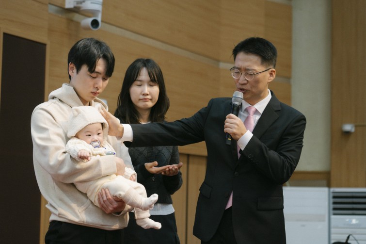 YTo1ODp7czo4OiJGaWxlTmFtZSI7czo0MDoiZjBlMDUzZGQtMjZiZC00Y2FlLWFhMGEtYzhiZDgxMTU4NGNmLmpwZyI7czoxMjoiRmlsZURhdGVUaW1lIjtpOjE3NjQ4Mjk3NTM7czo4OiJGaWxlU2l6ZSI7aToxMTk5MjE3O3M6ODoiRmlsZVR5cGUiO2k6MjtzOjg6Ik1pbWVUeXBlIjtzOjEwOiJpbWFnZS9qcGVnIjtzOjEzOiJTZWN0aW9uc0ZvdW5kIjtzOjMwOiJBTllfVEFHLCBJRkQwLCBUSFVNQk5BSUwsIEVYSUYiO3M6ODoiQ09NUFVURUQiO2E6OTp7czo0OiJodG1sIjtzOjI2OiJ3aWR0aD0iMTcwOCIgaGVpZ2h0PSIxMTM5IiI7czo2OiJIZWlnaHQiO2k6MTEzOTtzOjU6IldpZHRoIjtpOjE3MDg7czo3OiJJc0NvbG9yIjtpOjE7czoxNzoiQnl0ZU9yZGVyTW90b3JvbGEiO2k6MDtzOjE1OiJBcGVydHVyZUZOdW1iZXIiO3M6NToiZi80LjAiO3M6OToiQ29weXJpZ2h0IjtzOjQ6IllBQkMiO3M6MTg6IlRodW1ibmFpbC5GaWxlVHlwZSI7aToyO3M6MTg6IlRodW1ibmFpbC5NaW1lVHlwZSI7czoxMDoiaW1hZ2UvanBlZyI7fXM6NDoiTWFrZSI7czo0OiJTT05ZIjtzOjU6Ik1vZGVsIjtzOjg6IklMQ0UtN000IjtzOjExOiJYUmVzb2x1dGlvbiI7czo1OiIyNDAvMSI7czoxMToiWVJlc29sdXRpb24iO3M6NToiMjQwLzEiO3M6MTQ6IlJlc29sdXRpb25Vbml0IjtpOjI7czo4OiJTb2Z0d2FyZSI7czo1MjoiQWRvYmUgUGhvdG9zaG9wIExpZ2h0cm9vbSBDbGFzc2ljIDE1LjAuMSAoTWFjaW50b3NoKSI7czo4OiJEYXRlVGltZSI7czoxOToiMjAyNToxMjowNCAxNToyNzoxNCI7czo2OiJBcnRpc3QiO3M6NzoiWUFCQ19TRyI7czo5OiJDb3B5cmlnaHQiO3M6NDoiWUFCQyI7czoxNjoiRXhpZl9JRkRfUG9pbnRlciI7aToyNTQ7czo5OiJUSFVNQk5BSUwiO2E6Njp7czoxMToiQ29tcHJlc3Npb24iO2k6NjtzOjExOiJYUmVzb2x1dGlvbiI7czo0OiI3Mi8xIjtzOjExOiJZUmVzb2x1dGlvbiI7czo0OiI3Mi8xIjtzOjE0OiJSZXNvbHV0aW9uVW5pdCI7aToyO3M6MjE6IkpQRUdJbnRlcmNoYW5nZUZvcm1hdCI7aToxMDQwO3M6Mjc6IkpQRUdJbnRlcmNoYW5nZUZvcm1hdExlbmd0aCI7aToxMjQ5Nzt9czoxMjoiRXhwb3N1cmVUaW1lIjtzOjU6IjEvMjAwIjtzOjc6IkZOdW1iZXIiO3M6MzoiNC8xIjtzOjE1OiJFeHBvc3VyZVByb2dyYW0iO2k6MTtzOjE1OiJJU09TcGVlZFJhdGluZ3MiO2k6MzIwO3M6MTk6IlVuZGVmaW5lZFRhZzoweDg4MzAiO2k6MjtzOjE5OiJVbmRlZmluZWRUYWc6MHg4ODMyIjtpOjMyMDtzOjExOiJFeGlmVmVyc2lvbiI7czo0OiIwMjMyIjtzOjE2OiJEYXRlVGltZU9yaWdpbmFsIjtzOjE5OiIyMDI1OjExOjMwIDEwOjI3OjUzIjtzOjE3OiJEYXRlVGltZURpZ2l0aXplZCI7czoxOToiMjAyNToxMTozMCAxMDoyNzo1MyI7czoxOToiVW5kZWZpbmVkVGFnOjB4OTAxMCI7czo2OiIrMDk6MDAiO3M6MTk6IlVuZGVmaW5lZFRhZzoweDkwMTEiO3M6NjoiKzA5OjAwIjtzOjE5OiJVbmRlZmluZWRUYWc6MHg5MDEyIjtzOjY6IiswOTowMCI7czoxNzoiU2h1dHRlclNwZWVkVmFsdWUiO3M6MTU6Ijc2NDM4NTYvMTAwMDAwMCI7czoxMzoiQXBlcnR1cmVWYWx1ZSI7czozOiI0LzEiO3M6MTU6IkJyaWdodG5lc3NWYWx1ZSI7czo5OiIzMzA0LzI1NjAiO3M6MTc6IkV4cG9zdXJlQmlhc1ZhbHVlIjtzOjQ6IjAvMTAiO3M6MTY6Ik1heEFwZXJ0dXJlVmFsdWUiO3M6ODoiMTAyNC8yNTYiO3M6MTI6Ik1ldGVyaW5nTW9kZSI7aTo1O3M6MTE6IkxpZ2h0U291cmNlIjtpOjA7czo1OiJGbGFzaCI7aToxMztzOjExOiJGb2NhbExlbmd0aCI7czo2OiI4NDAvMTAiO3M6MTg6IlN1YlNlY1RpbWVPcmlnaW5hbCI7czozOiI4MzkiO3M6MTk6IlN1YlNlY1RpbWVEaWdpdGl6ZWQiO3M6MzoiODM5IjtzOjEwOiJDb2xvclNwYWNlIjtpOjY1NTM1O3M6MjE6IkZvY2FsUGxhbmVYUmVzb2x1dGlvbiI7czoxNDoiNjQ0NDkzMzkvMzI3NjgiO3M6MjE6IkZvY2FsUGxhbmVZUmVzb2x1dGlvbiI7czoxNDoiNjQ0NDkzMzkvMzI3NjgiO3M6MjQ6IkZvY2FsUGxhbmVSZXNvbHV0aW9uVW5pdCI7aTozO3M6MTA6IkZpbGVTb3VyY2UiO3M6MToiAyI7czo5OiJTY2VuZVR5cGUiO3M6MToiASI7czoxNDoiQ3VzdG9tUmVuZGVyZWQiO2k6MDtzOjEyOiJFeHBvc3VyZU1vZGUiO2k6MTtzOjEyOiJXaGl0ZUJhbGFuY2UiO2k6MTtzOjE2OiJEaWdpdGFsWm9vbVJhdGlvIjtzOjU6IjE2LzE2IjtzOjIxOiJGb2NhbExlbmd0aEluMzVtbUZpbG0iO2k6ODQ7czoxNjoiU2NlbmVDYXB0dXJlVHlwZSI7aTowO3M6ODoiQ29udHJhc3QiO2k6MDtzOjEwOiJTYXR1cmF0aW9uIjtpOjA7czo5OiJTaGFycG5lc3MiO2k6MDtzOjE5OiJVbmRlZmluZWRUYWc6MHhBNDMyIjthOjQ6e2k6MDtzOjY6IjcwMC8xMCI7aToxO3M6NzoiMjAwMC8xMCI7aToyO3M6NToiNDAvMTAiO2k6MztzOjU6IjQwLzEwIjt9czoxOToiVW5kZWZpbmVkVGFnOjB4QTQzNCI7czoyMDoiRkUgNzAtMjAwbW0gRjQgRyBPU1MiO30=